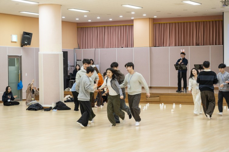 YTo1Njp7czo4OiJGaWxlTmFtZSI7czo0MDoiODFjMzdlZTMtYWE5Yi00NDA0LWE2ODMtZmFhNDZiOGZhMDc3LmpwZyI7czoxMjoiRmlsZURhdGVUaW1lIjtpOjE3Njg0NTg3ODI7czo4OiJGaWxlU2l6ZSI7aToxMjI0NjM1O3M6ODoiRmlsZVR5cGUiO2k6MjtzOjg6Ik1pbWVUeXBlIjtzOjEwOiJpbWFnZS9qcGVnIjtzOjEzOiJTZWN0aW9uc0ZvdW5kIjtzOjMwOiJBTllfVEFHLCBJRkQwLCBUSFVNQk5BSUwsIEVYSUYiO3M6ODoiQ09NUFVURUQiO2E6ODp7czo0OiJodG1sIjtzOjI2OiJ3aWR0aD0iMTc1MiIgaGVpZ2h0PSIxMTY4IiI7czo2OiJIZWlnaHQiO2k6MTE2ODtzOjU6IldpZHRoIjtpOjE3NTI7czo3OiJJc0NvbG9yIjtpOjE7czoxNzoiQnl0ZU9yZGVyTW90b3JvbGEiO2k6MDtzOjE1OiJBcGVydHVyZUZOdW1iZXIiO3M6NToiZi80LjAiO3M6MTg6IlRodW1ibmFpbC5GaWxlVHlwZSI7aToyO3M6MTg6IlRodW1ibmFpbC5NaW1lVHlwZSI7czoxMDoiaW1hZ2UvanBlZyI7fXM6NDoiTWFrZSI7czo0OiJTT05ZIjtzOjU6Ik1vZGVsIjtzOjg6IklMQ0UtN000IjtzOjExOiJYUmVzb2x1dGlvbiI7czo1OiIyNDAvMSI7czoxMToiWVJlc29sdXRpb24iO3M6NToiMjQwLzEiO3M6MTQ6IlJlc29sdXRpb25Vbml0IjtpOjI7czo4OiJTb2Z0d2FyZSI7czo1MDoiQWRvYmUgUGhvdG9zaG9wIExpZ2h0cm9vbSBDbGFzc2ljIDE1LjEgKE1hY2ludG9zaCkiO3M6ODoiRGF0ZVRpbWUiO3M6MTk6IjIwMjY6MDE6MTUgMTU6MjA6MjkiO3M6MTY6IkV4aWZfSUZEX1BvaW50ZXIiO2k6MjE0O3M6OToiVEhVTUJOQUlMIjthOjY6e3M6MTE6IkNvbXByZXNzaW9uIjtpOjY7czoxMToiWFJlc29sdXRpb24iO3M6NDoiNzIvMSI7czoxMToiWVJlc29sdXRpb24iO3M6NDoiNzIvMSI7czoxNDoiUmVzb2x1dGlvblVuaXQiO2k6MjtzOjIxOiJKUEVHSW50ZXJjaGFuZ2VGb3JtYXQiO2k6MTAwMDtzOjI3OiJKUEVHSW50ZXJjaGFuZ2VGb3JtYXRMZW5ndGgiO2k6MTM3OTI7fXM6MTI6IkV4cG9zdXJlVGltZSI7czo1OiIxLzE2MCI7czo3OiJGTnVtYmVyIjtzOjM6IjQvMSI7czoxNToiRXhwb3N1cmVQcm9ncmFtIjtpOjI7czoxNToiSVNPU3BlZWRSYXRpbmdzIjtpOjEyNTA7czoxOToiVW5kZWZpbmVkVGFnOjB4ODgzMCI7aToyO3M6MTk6IlVuZGVmaW5lZFRhZzoweDg4MzIiO2k6MTI1MDtzOjExOiJFeGlmVmVyc2lvbiI7czo0OiIwMjMyIjtzOjE2OiJEYXRlVGltZU9yaWdpbmFsIjtzOjE5OiIyMDI2OjAxOjEwIDExOjM4OjI0IjtzOjE3OiJEYXRlVGltZURpZ2l0aXplZCI7czoxOToiMjAyNjowMToxMCAxMTozODoyNCI7czoxOToiVW5kZWZpbmVkVGFnOjB4OTAxMCI7czo2OiIrMDk6MDAiO3M6MTk6IlVuZGVmaW5lZFRhZzoweDkwMTEiO3M6NjoiKzEwOjAwIjtzOjE5OiJVbmRlZmluZWRUYWc6MHg5MDEyIjtzOjY6IisxMDowMCI7czoxNzoiU2h1dHRlclNwZWVkVmFsdWUiO3M6MTU6IjczMjE5MjgvMTAwMDAwMCI7czoxMzoiQXBlcnR1cmVWYWx1ZSI7czozOiI0LzEiO3M6MTU6IkJyaWdodG5lc3NWYWx1ZSI7czo5OiI4NTc0LzI1NjAiO3M6MTc6IkV4cG9zdXJlQmlhc1ZhbHVlIjtzOjQ6IjAvMTAiO3M6MTY6Ik1heEFwZXJ0dXJlVmFsdWUiO3M6ODoiMTAyNC8yNTYiO3M6MTI6Ik1ldGVyaW5nTW9kZSI7aTo1O3M6MTE6IkxpZ2h0U291cmNlIjtpOjA7czo1OiJGbGFzaCI7aToxNjtzOjExOiJGb2NhbExlbmd0aCI7czo2OiI4NDAvMTAiO3M6MTg6IlN1YlNlY1RpbWVPcmlnaW5hbCI7czozOiIxMjYiO3M6MTk6IlN1YlNlY1RpbWVEaWdpdGl6ZWQiO3M6MzoiMTI2IjtzOjEwOiJDb2xvclNwYWNlIjtpOjY1NTM1O3M6MjE6IkZvY2FsUGxhbmVYUmVzb2x1dGlvbiI7czoxNDoiNjQ0NDkzMzkvMzI3NjgiO3M6MjE6IkZvY2FsUGxhbmVZUmVzb2x1dGlvbiI7czoxNDoiNjQ0NDkzMzkvMzI3NjgiO3M6MjQ6IkZvY2FsUGxhbmVSZXNvbHV0aW9uVW5pdCI7aTozO3M6MTA6IkZpbGVTb3VyY2UiO3M6MToiAyI7czo5OiJTY2VuZVR5cGUiO3M6MToiASI7czoxNDoiQ3VzdG9tUmVuZGVyZWQiO2k6MDtzOjEyOiJFeHBvc3VyZU1vZGUiO2k6MDtzOjEyOiJXaGl0ZUJhbGFuY2UiO2k6MDtzOjE2OiJEaWdpdGFsWm9vbVJhdGlvIjtzOjU6IjE2LzE2IjtzOjIxOiJGb2NhbExlbmd0aEluMzVtbUZpbG0iO2k6ODQ7czoxNjoiU2NlbmVDYXB0dXJlVHlwZSI7aTowO3M6ODoiQ29udHJhc3QiO2k6MDtzOjEwOiJTYXR1cmF0aW9uIjtpOjA7czo5OiJTaGFycG5lc3MiO2k6MDtzOjE5OiJVbmRlZmluZWRUYWc6MHhBNDMyIjthOjQ6e2k6MDtzOjY6IjI0MC8xMCI7aToxO3M6NzoiMTA1MC8xMCI7aToyO3M6NToiNDAvMTAiO2k6MztzOjU6IjQwLzEwIjt9czoxOToiVW5kZWZpbmVkVGFnOjB4QTQzNCI7czoyMDoiRkUgMjQtMTA1bW0gRjQgRyBPU1MiO30=