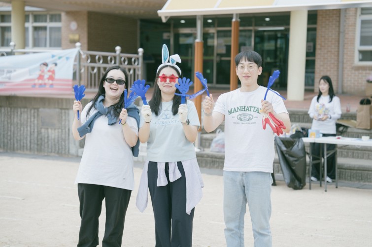 YTo1ODp7czo4OiJGaWxlTmFtZSI7czo0MDoiODYyZjk2YzEtMzdjOS00NjJmLTg5MTQtYmU3YWMzNDEwZjRjLmpwZyI7czoxMjoiRmlsZURhdGVUaW1lIjtpOjE3NjA1MTQyNzI7czo4OiJGaWxlU2l6ZSI7aToxMTgyMjI4O3M6ODoiRmlsZVR5cGUiO2k6MjtzOjg6Ik1pbWVUeXBlIjtzOjEwOiJpbWFnZS9qcGVnIjtzOjEzOiJTZWN0aW9uc0ZvdW5kIjtzOjMwOiJBTllfVEFHLCBJRkQwLCBUSFVNQk5BSUwsIEVYSUYiO3M6ODoiQ09NUFVURUQiO2E6OTp7czo0OiJodG1sIjtzOjI2OiJ3aWR0aD0iMTc1MiIgaGVpZ2h0PSIxMTY4IiI7czo2OiJIZWlnaHQiO2k6MTE2ODtzOjU6IldpZHRoIjtpOjE3NTI7czo3OiJJc0NvbG9yIjtpOjE7czoxNzoiQnl0ZU9yZGVyTW90b3JvbGEiO2k6MDtzOjE1OiJBcGVydHVyZUZOdW1iZXIiO3M6NToiZi8yLjgiO3M6OToiQ29weXJpZ2h0IjtzOjQ6IllBQkMiO3M6MTg6IlRodW1ibmFpbC5GaWxlVHlwZSI7aToyO3M6MTg6IlRodW1ibmFpbC5NaW1lVHlwZSI7czoxMDoiaW1hZ2UvanBlZyI7fXM6NDoiTWFrZSI7czo0OiJTT05ZIjtzOjU6Ik1vZGVsIjtzOjg6IklMQ0UtN000IjtzOjExOiJYUmVzb2x1dGlvbiI7czo1OiIyNDAvMSI7czoxMToiWVJlc29sdXRpb24iO3M6NToiMjQwLzEiO3M6MTQ6IlJlc29sdXRpb25Vbml0IjtpOjI7czo4OiJTb2Z0d2FyZSI7czo1MjoiQWRvYmUgUGhvdG9zaG9wIExpZ2h0cm9vbSBDbGFzc2ljIDE0LjUuMSAoTWFjaW50b3NoKSI7czo4OiJEYXRlVGltZSI7czoxOToiMjAyNToxMDoxMyAxMzozMjoyMCI7czo2OiJBcnRpc3QiO3M6NzoiWUFCQ19TRyI7czo5OiJDb3B5cmlnaHQiO3M6NDoiWUFCQyI7czoxNjoiRXhpZl9JRkRfUG9pbnRlciI7aToyNTQ7czo5OiJUSFVNQk5BSUwiO2E6Njp7czoxMToiQ29tcHJlc3Npb24iO2k6NjtzOjExOiJYUmVzb2x1dGlvbiI7czo0OiI3Mi8xIjtzOjExOiJZUmVzb2x1dGlvbiI7czo0OiI3Mi8xIjtzOjE0OiJSZXNvbHV0aW9uVW5pdCI7aToyO3M6MjE6IkpQRUdJbnRlcmNoYW5nZUZvcm1hdCI7aToxMDQwO3M6Mjc6IkpQRUdJbnRlcmNoYW5nZUZvcm1hdExlbmd0aCI7aToxNTA2NDt9czoxMjoiRXhwb3N1cmVUaW1lIjtzOjU6IjEvNDAwIjtzOjc6IkZOdW1iZXIiO3M6NToiMjgvMTAiO3M6MTU6IkV4cG9zdXJlUHJvZ3JhbSI7aToxO3M6MTU6IklTT1NwZWVkUmF0aW5ncyI7aToyMDA7czoxOToiVW5kZWZpbmVkVGFnOjB4ODgzMCI7aToyO3M6MTk6IlVuZGVmaW5lZFRhZzoweDg4MzIiO2k6MjAwO3M6MTE6IkV4aWZWZXJzaW9uIjtzOjQ6IjAyMzIiO3M6MTY6IkRhdGVUaW1lT3JpZ2luYWwiO3M6MTk6IjIwMjU6MTA6MTIgMTQ6NDY6MDIiO3M6MTc6IkRhdGVUaW1lRGlnaXRpemVkIjtzOjE5OiIyMDI1OjEwOjEyIDE0OjQ2OjAyIjtzOjE5OiJVbmRlZmluZWRUYWc6MHg5MDEwIjtzOjY6IiswOTowMCI7czoxOToiVW5kZWZpbmVkVGFnOjB4OTAxMSI7czo2OiIrMDk6MDAiO3M6MTk6IlVuZGVmaW5lZFRhZzoweDkwMTIiO3M6NjoiKzA5OjAwIjtzOjE3OiJTaHV0dGVyU3BlZWRWYWx1ZSI7czoxNToiODY0Mzg1Ni8xMDAwMDAwIjtzOjEzOiJBcGVydHVyZVZhbHVlIjtzOjE1OiIyOTcwODU0LzEwMDAwMDAiO3M6MTU6IkJyaWdodG5lc3NWYWx1ZSI7czoxMDoiMTc0MTQvMjU2MCI7czoxNzoiRXhwb3N1cmVCaWFzVmFsdWUiO3M6NDoiMC8xMCI7czoxNjoiTWF4QXBlcnR1cmVWYWx1ZSI7czo3OiI3NjAvMjU2IjtzOjEyOiJNZXRlcmluZ01vZGUiO2k6NTtzOjExOiJMaWdodFNvdXJjZSI7aTowO3M6NToiRmxhc2giO2k6MTY7czoxMToiRm9jYWxMZW5ndGgiO3M6NjoiNzAwLzEwIjtzOjE4OiJTdWJTZWNUaW1lT3JpZ2luYWwiO3M6MzoiNjM2IjtzOjE5OiJTdWJTZWNUaW1lRGlnaXRpemVkIjtzOjM6IjYzNiI7czoxMDoiQ29sb3JTcGFjZSI7aTo2NTUzNTtzOjIxOiJGb2NhbFBsYW5lWFJlc29sdXRpb24iO3M6MTQ6IjY0NDQ5MzM5LzMyNzY4IjtzOjIxOiJGb2NhbFBsYW5lWVJlc29sdXRpb24iO3M6MTQ6IjY0NDQ5MzM5LzMyNzY4IjtzOjI0OiJGb2NhbFBsYW5lUmVzb2x1dGlvblVuaXQiO2k6MztzOjEwOiJGaWxlU291cmNlIjtzOjE6IgMiO3M6OToiU2NlbmVUeXBlIjtzOjE6IgEiO3M6MTQ6IkN1c3RvbVJlbmRlcmVkIjtpOjA7czoxMjoiRXhwb3N1cmVNb2RlIjtpOjE7czoxMjoiV2hpdGVCYWxhbmNlIjtpOjE7czoxNjoiRGlnaXRhbFpvb21SYXRpbyI7czo1OiIxNi8xNiI7czoyMToiRm9jYWxMZW5ndGhJbjM1bW1GaWxtIjtpOjcwO3M6MTY6IlNjZW5lQ2FwdHVyZVR5cGUiO2k6MDtzOjg6IkNvbnRyYXN0IjtpOjA7czoxMDoiU2F0dXJhdGlvbiI7aTowO3M6OToiU2hhcnBuZXNzIjtpOjA7czoxOToiVW5kZWZpbmVkVGFnOjB4QTQzMiI7YTo0OntpOjA7czo2OiIyNDAvMTAiO2k6MTtzOjY6IjcwMC8xMCI7aToyO3M6NToiMjgvMTAiO2k6MztzOjU6IjI4LzEwIjt9czoxOToiVW5kZWZpbmVkVGFnOjB4QTQzNCI7czoyMToiRkUgMjQtNzBtbSBGMi44IEdNIElJIjt9