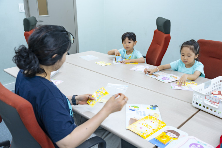 YTo1ODp7czo4OiJGaWxlTmFtZSI7czo0MDoiODY5MjE5NzEtMTIwYS00YWJiLTk5ODYtODhlMzkwODU4NzA4LmpwZyI7czoxMjoiRmlsZURhdGVUaW1lIjtpOjE3NTI1NDMxOTM7czo4OiJGaWxlU2l6ZSI7aToxMTMyODkxO3M6ODoiRmlsZVR5cGUiO2k6MjtzOjg6Ik1pbWVUeXBlIjtzOjEwOiJpbWFnZS9qcGVnIjtzOjEzOiJTZWN0aW9uc0ZvdW5kIjtzOjMwOiJBTllfVEFHLCBJRkQwLCBUSFVNQk5BSUwsIEVYSUYiO3M6ODoiQ09NUFVURUQiO2E6OTp7czo0OiJodG1sIjtzOjI2OiJ3aWR0aD0iMTc1MiIgaGVpZ2h0PSIxMTY4IiI7czo2OiJIZWlnaHQiO2k6MTE2ODtzOjU6IldpZHRoIjtpOjE3NTI7czo3OiJJc0NvbG9yIjtpOjE7czoxNzoiQnl0ZU9yZGVyTW90b3JvbGEiO2k6MDtzOjE1OiJBcGVydHVyZUZOdW1iZXIiO3M6NToiZi80LjAiO3M6OToiQ29weXJpZ2h0IjtzOjQ6IllBQkMiO3M6MTg6IlRodW1ibmFpbC5GaWxlVHlwZSI7aToyO3M6MTg6IlRodW1ibmFpbC5NaW1lVHlwZSI7czoxMDoiaW1hZ2UvanBlZyI7fXM6NDoiTWFrZSI7czo0OiJTT05ZIjtzOjU6Ik1vZGVsIjtzOjg6IklMQ0UtN000IjtzOjExOiJYUmVzb2x1dGlvbiI7czo1OiIyNDAvMSI7czoxMToiWVJlc29sdXRpb24iO3M6NToiMjQwLzEiO3M6MTQ6IlJlc29sdXRpb25Vbml0IjtpOjI7czo4OiJTb2Z0d2FyZSI7czo1MDoiQWRvYmUgUGhvdG9zaG9wIExpZ2h0cm9vbSBDbGFzc2ljIDE0LjQgKE1hY2ludG9zaCkiO3M6ODoiRGF0ZVRpbWUiO3M6MTk6IjIwMjU6MDc6MTUgMTA6Mjk6MjAiO3M6NjoiQXJ0aXN0IjtzOjc6IllBQkNfU0ciO3M6OToiQ29weXJpZ2h0IjtzOjQ6IllBQkMiO3M6MTY6IkV4aWZfSUZEX1BvaW50ZXIiO2k6MjUyO3M6OToiVEhVTUJOQUlMIjthOjY6e3M6MTE6IkNvbXByZXNzaW9uIjtpOjY7czoxMToiWFJlc29sdXRpb24iO3M6NDoiNzIvMSI7czoxMToiWVJlc29sdXRpb24iO3M6NDoiNzIvMSI7czoxNDoiUmVzb2x1dGlvblVuaXQiO2k6MjtzOjIxOiJKUEVHSW50ZXJjaGFuZ2VGb3JtYXQiO2k6MTAzODtzOjI3OiJKUEVHSW50ZXJjaGFuZ2VGb3JtYXRMZW5ndGgiO2k6MTQ1MjY7fXM6MTI6IkV4cG9zdXJlVGltZSI7czo0OiIxLzYwIjtzOjc6IkZOdW1iZXIiO3M6MzoiNC8xIjtzOjE1OiJFeHBvc3VyZVByb2dyYW0iO2k6MTtzOjE1OiJJU09TcGVlZFJhdGluZ3MiO2k6MTAwO3M6MTk6IlVuZGVmaW5lZFRhZzoweDg4MzAiO2k6MjtzOjE5OiJVbmRlZmluZWRUYWc6MHg4ODMyIjtpOjEwMDtzOjExOiJFeGlmVmVyc2lvbiI7czo0OiIwMjMyIjtzOjE2OiJEYXRlVGltZU9yaWdpbmFsIjtzOjE5OiIyMDI1OjA3OjEzIDEyOjIzOjQ4IjtzOjE3OiJEYXRlVGltZURpZ2l0aXplZCI7czoxOToiMjAyNTowNzoxMyAxMjoyMzo0OCI7czoxOToiVW5kZWZpbmVkVGFnOjB4OTAxMCI7czo2OiIrMDk6MDAiO3M6MTk6IlVuZGVmaW5lZFRhZzoweDkwMTEiO3M6NjoiKzA5OjAwIjtzOjE5OiJVbmRlZmluZWRUYWc6MHg5MDEyIjtzOjY6IiswOTowMCI7czoxNzoiU2h1dHRlclNwZWVkVmFsdWUiO3M6MTU6IjU5MDY4OTEvMTAwMDAwMCI7czoxMzoiQXBlcnR1cmVWYWx1ZSI7czozOiI0LzEiO3M6MTU6IkJyaWdodG5lc3NWYWx1ZSI7czo5OiI5MzY0LzI1NjAiO3M6MTc6IkV4cG9zdXJlQmlhc1ZhbHVlIjtzOjQ6IjAvMTAiO3M6MTY6Ik1heEFwZXJ0dXJlVmFsdWUiO3M6ODoiMTAyNC8yNTYiO3M6MTI6Ik1ldGVyaW5nTW9kZSI7aTo1O3M6MTE6IkxpZ2h0U291cmNlIjtpOjA7czo1OiJGbGFzaCI7aToxMztzOjExOiJGb2NhbExlbmd0aCI7czo2OiIzNTAvMTAiO3M6MTg6IlN1YlNlY1RpbWVPcmlnaW5hbCI7czozOiIyNjAiO3M6MTk6IlN1YlNlY1RpbWVEaWdpdGl6ZWQiO3M6MzoiMjYwIjtzOjEwOiJDb2xvclNwYWNlIjtpOjY1NTM1O3M6MjE6IkZvY2FsUGxhbmVYUmVzb2x1dGlvbiI7czoxNDoiNjQ0NDkzMzkvMzI3NjgiO3M6MjE6IkZvY2FsUGxhbmVZUmVzb2x1dGlvbiI7czoxNDoiNjQ0NDkzMzkvMzI3NjgiO3M6MjQ6IkZvY2FsUGxhbmVSZXNvbHV0aW9uVW5pdCI7aTozO3M6MTA6IkZpbGVTb3VyY2UiO3M6MToiAyI7czo5OiJTY2VuZVR5cGUiO3M6MToiASI7czoxNDoiQ3VzdG9tUmVuZGVyZWQiO2k6MDtzOjEyOiJFeHBvc3VyZU1vZGUiO2k6MTtzOjEyOiJXaGl0ZUJhbGFuY2UiO2k6MTtzOjE2OiJEaWdpdGFsWm9vbVJhdGlvIjtzOjU6IjE2LzE2IjtzOjIxOiJGb2NhbExlbmd0aEluMzVtbUZpbG0iO2k6MzU7czoxNjoiU2NlbmVDYXB0dXJlVHlwZSI7aTowO3M6ODoiQ29udHJhc3QiO2k6MDtzOjEwOiJTYXR1cmF0aW9uIjtpOjA7czo5OiJTaGFycG5lc3MiO2k6MDtzOjE5OiJVbmRlZmluZWRUYWc6MHhBNDMyIjthOjQ6e2k6MDtzOjY6IjI0MC8xMCI7aToxO3M6NzoiMTA1MC8xMCI7aToyO3M6NToiNDAvMTAiO2k6MztzOjU6IjQwLzEwIjt9czoxOToiVW5kZWZpbmVkVGFnOjB4QTQzNCI7czoyMDoiRkUgMjQtMTA1bW0gRjQgRyBPU1MiO30=