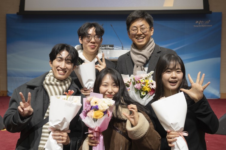 YTo1ODp7czo4OiJGaWxlTmFtZSI7czo0MDoiODgxNmFiNTAtNTA2ZC00Y2RjLWExNmMtOWIxOGJhYzNhZmJhLmpwZyI7czoxMjoiRmlsZURhdGVUaW1lIjtpOjE3Njk1NzgyMTc7czo4OiJGaWxlU2l6ZSI7aTo1MDYwOTA7czo4OiJGaWxlVHlwZSI7aToyO3M6ODoiTWltZVR5cGUiO3M6MTA6ImltYWdlL2pwZWciO3M6MTM6IlNlY3Rpb25zRm91bmQiO3M6MzA6IkFOWV9UQUcsIElGRDAsIFRIVU1CTkFJTCwgRVhJRiI7czo4OiJDT01QVVRFRCI7YTo5OntzOjQ6Imh0bWwiO3M6MjU6IndpZHRoPSIxMDA4IiBoZWlnaHQ9IjY3MiIiO3M6NjoiSGVpZ2h0IjtpOjY3MjtzOjU6IldpZHRoIjtpOjEwMDg7czo3OiJJc0NvbG9yIjtpOjE7czoxNzoiQnl0ZU9yZGVyTW90b3JvbGEiO2k6MDtzOjE1OiJBcGVydHVyZUZOdW1iZXIiO3M6NToiZi8zLjIiO3M6OToiQ29weXJpZ2h0IjtzOjQ6IllBQkMiO3M6MTg6IlRodW1ibmFpbC5GaWxlVHlwZSI7aToyO3M6MTg6IlRodW1ibmFpbC5NaW1lVHlwZSI7czoxMDoiaW1hZ2UvanBlZyI7fXM6NDoiTWFrZSI7czo0OiJTT05ZIjtzOjU6Ik1vZGVsIjtzOjg6IklMQ0UtN000IjtzOjExOiJYUmVzb2x1dGlvbiI7czo1OiIyNDAvMSI7czoxMToiWVJlc29sdXRpb24iO3M6NToiMjQwLzEiO3M6MTQ6IlJlc29sdXRpb25Vbml0IjtpOjI7czo4OiJTb2Z0d2FyZSI7czo1MjoiQWRvYmUgUGhvdG9zaG9wIExpZ2h0cm9vbSBDbGFzc2ljIDE1LjEuMSAoTWFjaW50b3NoKSI7czo4OiJEYXRlVGltZSI7czoxOToiMjAyNjowMToyOCAxNDoyODo0OSI7czo2OiJBcnRpc3QiO3M6NzoiWUFCQ19TRyI7czo5OiJDb3B5cmlnaHQiO3M6NDoiWUFCQyI7czoxNjoiRXhpZl9JRkRfUG9pbnRlciI7aToyNTQ7czo5OiJUSFVNQk5BSUwiO2E6Njp7czoxMToiQ29tcHJlc3Npb24iO2k6NjtzOjExOiJYUmVzb2x1dGlvbiI7czo0OiI3Mi8xIjtzOjExOiJZUmVzb2x1dGlvbiI7czo0OiI3Mi8xIjtzOjE0OiJSZXNvbHV0aW9uVW5pdCI7aToyO3M6MjE6IkpQRUdJbnRlcmNoYW5nZUZvcm1hdCI7aToxMDQwO3M6Mjc6IkpQRUdJbnRlcmNoYW5nZUZvcm1hdExlbmd0aCI7aToxNjcxMTt9czoxMjoiRXhwb3N1cmVUaW1lIjtzOjU6IjEvMTAwIjtzOjc6IkZOdW1iZXIiO3M6NToiMzIvMTAiO3M6MTU6IkV4cG9zdXJlUHJvZ3JhbSI7aToxO3M6MTU6IklTT1NwZWVkUmF0aW5ncyI7aTo2NDtzOjE5OiJVbmRlZmluZWRUYWc6MHg4ODMwIjtpOjI7czoxOToiVW5kZWZpbmVkVGFnOjB4ODgzMiI7aTo2NDtzOjExOiJFeGlmVmVyc2lvbiI7czo0OiIwMjMyIjtzOjE2OiJEYXRlVGltZU9yaWdpbmFsIjtzOjE5OiIyMDI2OjAxOjI1IDE2OjQwOjQyIjtzOjE3OiJEYXRlVGltZURpZ2l0aXplZCI7czoxOToiMjAyNjowMToyNSAxNjo0MDo0MiI7czoxOToiVW5kZWZpbmVkVGFnOjB4OTAxMCI7czo2OiIrMDk6MDAiO3M6MTk6IlVuZGVmaW5lZFRhZzoweDkwMTEiO3M6NjoiKzA5OjAwIjtzOjE5OiJVbmRlZmluZWRUYWc6MHg5MDEyIjtzOjY6IiswOTowMCI7czoxNzoiU2h1dHRlclNwZWVkVmFsdWUiO3M6MTU6IjY2NDM4NTYvMTAwMDAwMCI7czoxMzoiQXBlcnR1cmVWYWx1ZSI7czoxNToiMzM1NjE0NC8xMDAwMDAwIjtzOjE1OiJCcmlnaHRuZXNzVmFsdWUiO3M6OToiODIzNC8yNTYwIjtzOjE3OiJFeHBvc3VyZUJpYXNWYWx1ZSI7czo0OiIwLzEwIjtzOjE2OiJNYXhBcGVydHVyZVZhbHVlIjtzOjc6Ijc2MC8yNTYiO3M6MTI6Ik1ldGVyaW5nTW9kZSI7aTo1O3M6MTE6IkxpZ2h0U291cmNlIjtpOjA7czo1OiJGbGFzaCI7aToxMztzOjExOiJGb2NhbExlbmd0aCI7czo2OiIyNzAvMTAiO3M6MTg6IlN1YlNlY1RpbWVPcmlnaW5hbCI7czozOiI2NzgiO3M6MTk6IlN1YlNlY1RpbWVEaWdpdGl6ZWQiO3M6MzoiNjc4IjtzOjEwOiJDb2xvclNwYWNlIjtpOjY1NTM1O3M6MjE6IkZvY2FsUGxhbmVYUmVzb2x1dGlvbiI7czoxNDoiNjQ0NDkzMzkvMzI3NjgiO3M6MjE6IkZvY2FsUGxhbmVZUmVzb2x1dGlvbiI7czoxNDoiNjQ0NDkzMzkvMzI3NjgiO3M6MjQ6IkZvY2FsUGxhbmVSZXNvbHV0aW9uVW5pdCI7aTozO3M6MTA6IkZpbGVTb3VyY2UiO3M6MToiAyI7czo5OiJTY2VuZVR5cGUiO3M6MToiASI7czoxNDoiQ3VzdG9tUmVuZGVyZWQiO2k6MDtzOjEyOiJFeHBvc3VyZU1vZGUiO2k6MTtzOjEyOiJXaGl0ZUJhbGFuY2UiO2k6MDtzOjE2OiJEaWdpdGFsWm9vbVJhdGlvIjtzOjU6IjE2LzE2IjtzOjIxOiJGb2NhbExlbmd0aEluMzVtbUZpbG0iO2k6NDA7czoxNjoiU2NlbmVDYXB0dXJlVHlwZSI7aTowO3M6ODoiQ29udHJhc3QiO2k6MTtzOjEwOiJTYXR1cmF0aW9uIjtpOjE7czo5OiJTaGFycG5lc3MiO2k6MDtzOjE5OiJVbmRlZmluZWRUYWc6MHhBNDMyIjthOjQ6e2k6MDtzOjY6IjI0MC8xMCI7aToxO3M6NjoiNzAwLzEwIjtpOjI7czo1OiIyOC8xMCI7aTozO3M6NToiMjgvMTAiO31zOjE5OiJVbmRlZmluZWRUYWc6MHhBNDM0IjtzOjIxOiJGRSAyNC03MG1tIEYyLjggR00gSUkiO30=