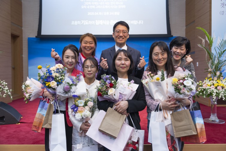 YTo2Njp7czo4OiJGaWxlTmFtZSI7czo0MDoiODgxY2Y1ZGEtYjdlZC00ZjI4LTgwYWItMzMzODU1YmMyZGE3LmpwZyI7czoxMjoiRmlsZURhdGVUaW1lIjtpOjE3NDUxMDc0ODE7czo4OiJGaWxlU2l6ZSI7aToxNDUwNTkwO3M6ODoiRmlsZVR5cGUiO2k6MjtzOjg6Ik1pbWVUeXBlIjtzOjEwOiJpbWFnZS9qcGVnIjtzOjEzOiJTZWN0aW9uc0ZvdW5kIjtzOjMwOiJBTllfVEFHLCBJRkQwLCBUSFVNQk5BSUwsIEVYSUYiO3M6ODoiQ09NUFVURUQiO2E6MTA6e3M6NDoiaHRtbCI7czoyNjoid2lkdGg9IjE3NTIiIGhlaWdodD0iMTE2OCIiO3M6NjoiSGVpZ2h0IjtpOjExNjg7czo1OiJXaWR0aCI7aToxNzUyO3M6NzoiSXNDb2xvciI7aToxO3M6MTc6IkJ5dGVPcmRlck1vdG9yb2xhIjtpOjA7czo4OiJDQ0RXaWR0aCI7czozOiI4bW0iO3M6MTU6IkFwZXJ0dXJlRk51bWJlciI7czo1OiJmLzMuMiI7czo5OiJDb3B5cmlnaHQiO3M6NDoiWUFCQyI7czoxODoiVGh1bWJuYWlsLkZpbGVUeXBlIjtpOjI7czoxODoiVGh1bWJuYWlsLk1pbWVUeXBlIjtzOjEwOiJpbWFnZS9qcGVnIjt9czoxMDoiSW1hZ2VXaWR0aCI7aToxNzUyO3M6MTE6IkltYWdlTGVuZ3RoIjtpOjExNjg7czoxMzoiQml0c1BlclNhbXBsZSI7YTozOntpOjA7aTo4O2k6MTtpOjg7aToyO2k6ODt9czoyNToiUGhvdG9tZXRyaWNJbnRlcnByZXRhdGlvbiI7aToyO3M6NDoiTWFrZSI7czo0OiJTT05ZIjtzOjU6Ik1vZGVsIjtzOjg6IklMQ0UtN000IjtzOjExOiJPcmllbnRhdGlvbiI7aToxO3M6MTU6IlNhbXBsZXNQZXJQaXhlbCI7aTozO3M6MTE6IlhSZXNvbHV0aW9uIjtzOjEzOiIyNDAwMDAwLzEwMDAwIjtzOjExOiJZUmVzb2x1dGlvbiI7czoxMzoiMjQwMDAwMC8xMDAwMCI7czoxNDoiUmVzb2x1dGlvblVuaXQiO2k6MjtzOjg6IlNvZnR3YXJlIjtzOjMyOiJBZG9iZSBQaG90b3Nob3AgMjYuMCAoTWFjaW50b3NoKSI7czo4OiJEYXRlVGltZSI7czoxOToiMjAyNTowNDoyMCAwOTowMjowOSI7czo2OiJBcnRpc3QiO3M6NzoiWUFCQ19TRyI7czo5OiJDb3B5cmlnaHQiO3M6NDoiWUFCQyI7czoxNjoiRXhpZl9JRkRfUG9pbnRlciI7aTozMDg7czo5OiJUSFVNQk5BSUwiO2E6Njp7czoxMToiQ29tcHJlc3Npb24iO2k6NjtzOjExOiJYUmVzb2x1dGlvbiI7czo0OiI3Mi8xIjtzOjExOiJZUmVzb2x1dGlvbiI7czo0OiI3Mi8xIjtzOjE0OiJSZXNvbHV0aW9uVW5pdCI7aToyO3M6MjE6IkpQRUdJbnRlcmNoYW5nZUZvcm1hdCI7aToxMTE4O3M6Mjc6IkpQRUdJbnRlcmNoYW5nZUZvcm1hdExlbmd0aCI7aTo3ODQ3O31zOjEyOiJFeHBvc3VyZVRpbWUiO3M6NDoiMS82MCI7czo3OiJGTnVtYmVyIjtzOjU6IjMyLzEwIjtzOjE1OiJFeHBvc3VyZVByb2dyYW0iO2k6MTtzOjE1OiJJU09TcGVlZFJhdGluZ3MiO2k6MTYwO3M6MTk6IlVuZGVmaW5lZFRhZzoweDg4MzAiO2k6MjtzOjE5OiJVbmRlZmluZWRUYWc6MHg4ODMyIjtpOjE2MDtzOjExOiJFeGlmVmVyc2lvbiI7czo0OiIwMjMyIjtzOjE2OiJEYXRlVGltZU9yaWdpbmFsIjtzOjE5OiIyMDI1OjA0OjE5IDE1OjIyOjU0IjtzOjE3OiJEYXRlVGltZURpZ2l0aXplZCI7czoxOToiMjAyNTowNDoxOSAxNToyMjo1NCI7czoxOToiVW5kZWZpbmVkVGFnOjB4OTAxMCI7czo2OiIrMDk6MDAiO3M6MTk6IlVuZGVmaW5lZFRhZzoweDkwMTEiO3M6NjoiKzA5OjAwIjtzOjE5OiJVbmRlZmluZWRUYWc6MHg5MDEyIjtzOjY6IiswOTowMCI7czoxNzoiU2h1dHRlclNwZWVkVmFsdWUiO3M6MTU6IjU5MDY4OTEvMTAwMDAwMCI7czoxMzoiQXBlcnR1cmVWYWx1ZSI7czoxNToiMzM1NjE0NC8xMDAwMDAwIjtzOjE1OiJCcmlnaHRuZXNzVmFsdWUiO3M6OToiNzYzNC8yNTYwIjtzOjE3OiJFeHBvc3VyZUJpYXNWYWx1ZSI7czo0OiIwLzEwIjtzOjE2OiJNYXhBcGVydHVyZVZhbHVlIjtzOjc6Ijc2MC8yNTYiO3M6MTI6Ik1ldGVyaW5nTW9kZSI7aTo1O3M6MTE6IkxpZ2h0U291cmNlIjtpOjA7czo1OiJGbGFzaCI7aToxMztzOjExOiJGb2NhbExlbmd0aCI7czo2OiIzMjAvMTAiO3M6MTg6IlN1YlNlY1RpbWVPcmlnaW5hbCI7czozOiI4ODAiO3M6MTk6IlN1YlNlY1RpbWVEaWdpdGl6ZWQiO3M6MzoiODgwIjtzOjEwOiJDb2xvclNwYWNlIjtpOjY1NTM1O3M6MTQ6IkV4aWZJbWFnZVdpZHRoIjtpOjE3NTI7czoxNToiRXhpZkltYWdlTGVuZ3RoIjtpOjExNjg7czoyMToiRm9jYWxQbGFuZVhSZXNvbHV0aW9uIjtzOjE0OiI2NDQ0OTMzOS8zMjc2OCI7czoyMToiRm9jYWxQbGFuZVlSZXNvbHV0aW9uIjtzOjE0OiI2NDQ0OTMzOS8zMjc2OCI7czoyNDoiRm9jYWxQbGFuZVJlc29sdXRpb25Vbml0IjtpOjM7czoxMDoiRmlsZVNvdXJjZSI7czoxOiIDIjtzOjk6IlNjZW5lVHlwZSI7czoxOiIBIjtzOjE0OiJDdXN0b21SZW5kZXJlZCI7aTowO3M6MTI6IkV4cG9zdXJlTW9kZSI7aToxO3M6MTI6IldoaXRlQmFsYW5jZSI7aTowO3M6MTY6IkRpZ2l0YWxab29tUmF0aW8iO3M6NToiMTYvMTYiO3M6MjE6IkZvY2FsTGVuZ3RoSW4zNW1tRmlsbSI7aTozMjtzOjE2OiJTY2VuZUNhcHR1cmVUeXBlIjtpOjA7czo4OiJDb250cmFzdCI7aTowO3M6MTA6IlNhdHVyYXRpb24iO2k6MDtzOjk6IlNoYXJwbmVzcyI7aTowO3M6MTk6IlVuZGVmaW5lZFRhZzoweEE0MzIiO2E6NDp7aTowO3M6NjoiMjQwLzEwIjtpOjE7czo2OiI3MDAvMTAiO2k6MjtzOjU6IjI4LzEwIjtpOjM7czo1OiIyOC8xMCI7fXM6MTk6IlVuZGVmaW5lZFRhZzoweEE0MzQiO3M6MjE6IkZFIDI0LTcwbW0gRjIuOCBHTSBJSSI7fQ==