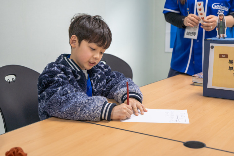 YTo1NDp7czo4OiJGaWxlTmFtZSI7czo0MDoiOTEzY2NhMGItNDJmNy00YzIyLWJkODUtMGJiMjRjYTRhMGIyLmpwZyI7czoxMjoiRmlsZURhdGVUaW1lIjtpOjE3NzM4MDk1MTc7czo4OiJGaWxlU2l6ZSI7aToxNzIxMzEwO3M6ODoiRmlsZVR5cGUiO2k6MjtzOjg6Ik1pbWVUeXBlIjtzOjEwOiJpbWFnZS9qcGVnIjtzOjEzOiJTZWN0aW9uc0ZvdW5kIjtzOjMwOiJBTllfVEFHLCBJRkQwLCBUSFVNQk5BSUwsIEVYSUYiO3M6ODoiQ09NUFVURUQiO2E6ODp7czo0OiJodG1sIjtzOjI2OiJ3aWR0aD0iMjEwMCIgaGVpZ2h0PSIxNDAwIiI7czo2OiJIZWlnaHQiO2k6MTQwMDtzOjU6IldpZHRoIjtpOjIxMDA7czo3OiJJc0NvbG9yIjtpOjE7czoxNzoiQnl0ZU9yZGVyTW90b3JvbGEiO2k6MDtzOjE1OiJBcGVydHVyZUZOdW1iZXIiO3M6NToiZi8yLjgiO3M6MTg6IlRodW1ibmFpbC5GaWxlVHlwZSI7aToyO3M6MTg6IlRodW1ibmFpbC5NaW1lVHlwZSI7czoxMDoiaW1hZ2UvanBlZyI7fXM6NDoiTWFrZSI7czo0OiJTT05ZIjtzOjU6Ik1vZGVsIjtzOjk6IklMQ0UtNjQwMCI7czoxMToiWFJlc29sdXRpb24iO3M6NToiMjQwLzEiO3M6MTE6IllSZXNvbHV0aW9uIjtzOjU6IjI0MC8xIjtzOjE0OiJSZXNvbHV0aW9uVW5pdCI7aToyO3M6ODoiU29mdHdhcmUiO3M6NTA6IkFkb2JlIFBob3Rvc2hvcCBMaWdodHJvb20gQ2xhc3NpYyAxNS4yIChNYWNpbnRvc2gpIjtzOjg6IkRhdGVUaW1lIjtzOjE5OiIyMDI2OjAzOjE3IDExOjIwOjMyIjtzOjE2OiJFeGlmX0lGRF9Qb2ludGVyIjtpOjIxNDtzOjk6IlRIVU1CTkFJTCI7YTo2OntzOjExOiJDb21wcmVzc2lvbiI7aTo2O3M6MTE6IlhSZXNvbHV0aW9uIjtzOjQ6IjcyLzEiO3M6MTE6IllSZXNvbHV0aW9uIjtzOjQ6IjcyLzEiO3M6MTQ6IlJlc29sdXRpb25Vbml0IjtpOjI7czoyMToiSlBFR0ludGVyY2hhbmdlRm9ybWF0IjtpOjk3NjtzOjI3OiJKUEVHSW50ZXJjaGFuZ2VGb3JtYXRMZW5ndGgiO2k6MTMxMDA7fXM6MTI6IkV4cG9zdXJlVGltZSI7czo1OiIxLzEyNSI7czo3OiJGTnVtYmVyIjtzOjU6IjI4LzEwIjtzOjE1OiJFeHBvc3VyZVByb2dyYW0iO2k6MTtzOjE1OiJJU09TcGVlZFJhdGluZ3MiO2k6MzIwO3M6MTk6IlVuZGVmaW5lZFRhZzoweDg4MzAiO2k6MjtzOjE5OiJVbmRlZmluZWRUYWc6MHg4ODMyIjtpOjMyMDtzOjExOiJFeGlmVmVyc2lvbiI7czo0OiIwMjMxIjtzOjE2OiJEYXRlVGltZU9yaWdpbmFsIjtzOjE5OiIyMDE5OjExOjEyIDAyOjM0OjEyIjtzOjE3OiJEYXRlVGltZURpZ2l0aXplZCI7czoxOToiMjAxOToxMToxMiAwMjozNDoxMiI7czoxOToiVW5kZWZpbmVkVGFnOjB4OTAxMCI7czo2OiIrMDk6MDAiO3M6MTk6IlVuZGVmaW5lZFRhZzoweDkwMTEiO3M6NjoiKzA5OjAwIjtzOjE5OiJVbmRlZmluZWRUYWc6MHg5MDEyIjtzOjY6IiswOTowMCI7czoxNzoiU2h1dHRlclNwZWVkVmFsdWUiO3M6MTU6IjY5NjU3ODQvMTAwMDAwMCI7czoxMzoiQXBlcnR1cmVWYWx1ZSI7czoxNToiMjk3MDg1NC8xMDAwMDAwIjtzOjE1OiJCcmlnaHRuZXNzVmFsdWUiO3M6OToiOTE4NC8yNTYwIjtzOjE3OiJFeHBvc3VyZUJpYXNWYWx1ZSI7czo0OiIwLzEwIjtzOjE2OiJNYXhBcGVydHVyZVZhbHVlIjtzOjc6Ijc2MC8yNTYiO3M6MTI6Ik1ldGVyaW5nTW9kZSI7aTo1O3M6MTE6IkxpZ2h0U291cmNlIjtpOjA7czo1OiJGbGFzaCI7aToxNjtzOjExOiJGb2NhbExlbmd0aCI7czo2OiIzNDAvMTAiO3M6MTA6IkNvbG9yU3BhY2UiO2k6MTtzOjIxOiJGb2NhbFBsYW5lWFJlc29sdXRpb24iO3M6MTQ6IjgzNjYyOTc5LzMyNzY4IjtzOjIxOiJGb2NhbFBsYW5lWVJlc29sdXRpb24iO3M6MTQ6IjgzNjYyOTc5LzMyNzY4IjtzOjI0OiJGb2NhbFBsYW5lUmVzb2x1dGlvblVuaXQiO2k6MztzOjEwOiJGaWxlU291cmNlIjtzOjE6IgMiO3M6OToiU2NlbmVUeXBlIjtzOjE6IgEiO3M6MTQ6IkN1c3RvbVJlbmRlcmVkIjtpOjA7czoxMjoiRXhwb3N1cmVNb2RlIjtpOjE7czoxMjoiV2hpdGVCYWxhbmNlIjtpOjA7czoxNjoiRGlnaXRhbFpvb21SYXRpbyI7czo1OiIxNi8xNiI7czoyMToiRm9jYWxMZW5ndGhJbjM1bW1GaWxtIjtpOjUxO3M6MTY6IlNjZW5lQ2FwdHVyZVR5cGUiO2k6MDtzOjg6IkNvbnRyYXN0IjtpOjA7czoxMDoiU2F0dXJhdGlvbiI7aTowO3M6OToiU2hhcnBuZXNzIjtpOjA7czoxOToiVW5kZWZpbmVkVGFnOjB4QTQzMiI7YTo0OntpOjA7czo2OiIxNjAvMTAiO2k6MTtzOjY6IjM1MC8xMCI7aToyO3M6NToiMjgvMTAiO2k6MztzOjU6IjI4LzEwIjt9czoxOToiVW5kZWZpbmVkVGFnOjB4QTQzNCI7czoyMToiRkUgMTYtMzVtbSBGMi44IEdNIElJIjt9