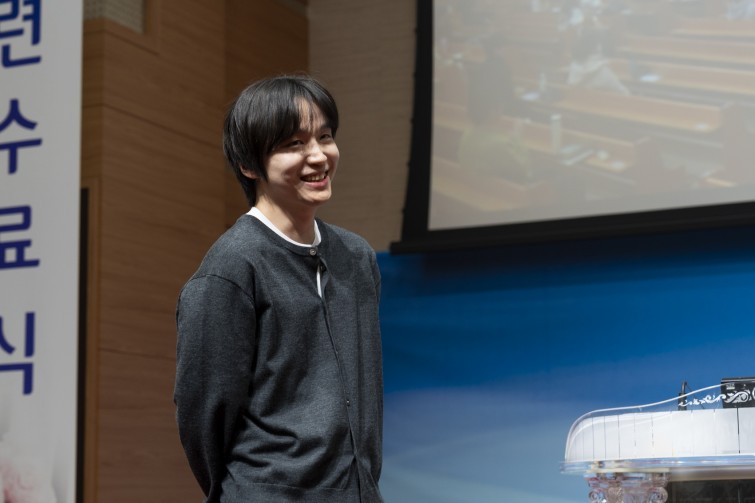 YTo1ODp7czo4OiJGaWxlTmFtZSI7czo0MDoiOTM3MmU1MWItZmVlMy00ODViLWEzY2EtM2Y0ZmIxZmFiZDM4LmpwZyI7czoxMjoiRmlsZURhdGVUaW1lIjtpOjE3Njk1NzgyMTU7czo4OiJGaWxlU2l6ZSI7aTo4ODI5MDU7czo4OiJGaWxlVHlwZSI7aToyO3M6ODoiTWltZVR5cGUiO3M6MTA6ImltYWdlL2pwZWciO3M6MTM6IlNlY3Rpb25zRm91bmQiO3M6MzA6IkFOWV9UQUcsIElGRDAsIFRIVU1CTkFJTCwgRVhJRiI7czo4OiJDT01QVVRFRCI7YTo5OntzOjQ6Imh0bWwiO3M6MjY6IndpZHRoPSIxNzAxIiBoZWlnaHQ9IjExMzQiIjtzOjY6IkhlaWdodCI7aToxMTM0O3M6NToiV2lkdGgiO2k6MTcwMTtzOjc6IklzQ29sb3IiO2k6MTtzOjE3OiJCeXRlT3JkZXJNb3Rvcm9sYSI7aTowO3M6MTU6IkFwZXJ0dXJlRk51bWJlciI7czo1OiJmLzQuMCI7czo5OiJDb3B5cmlnaHQiO3M6NDoiWUFCQyI7czoxODoiVGh1bWJuYWlsLkZpbGVUeXBlIjtpOjI7czoxODoiVGh1bWJuYWlsLk1pbWVUeXBlIjtzOjEwOiJpbWFnZS9qcGVnIjt9czo0OiJNYWtlIjtzOjQ6IlNPTlkiO3M6NToiTW9kZWwiO3M6ODoiSUxDRS03TTQiO3M6MTE6IlhSZXNvbHV0aW9uIjtzOjU6IjI0MC8xIjtzOjExOiJZUmVzb2x1dGlvbiI7czo1OiIyNDAvMSI7czoxNDoiUmVzb2x1dGlvblVuaXQiO2k6MjtzOjg6IlNvZnR3YXJlIjtzOjUyOiJBZG9iZSBQaG90b3Nob3AgTGlnaHRyb29tIENsYXNzaWMgMTUuMS4xIChNYWNpbnRvc2gpIjtzOjg6IkRhdGVUaW1lIjtzOjE5OiIyMDI2OjAxOjI4IDE0OjI4OjM0IjtzOjY6IkFydGlzdCI7czo3OiJZQUJDX1NHIjtzOjk6IkNvcHlyaWdodCI7czo0OiJZQUJDIjtzOjE2OiJFeGlmX0lGRF9Qb2ludGVyIjtpOjI1NDtzOjk6IlRIVU1CTkFJTCI7YTo2OntzOjExOiJDb21wcmVzc2lvbiI7aTo2O3M6MTE6IlhSZXNvbHV0aW9uIjtzOjQ6IjcyLzEiO3M6MTE6IllSZXNvbHV0aW9uIjtzOjQ6IjcyLzEiO3M6MTQ6IlJlc29sdXRpb25Vbml0IjtpOjI7czoyMToiSlBFR0ludGVyY2hhbmdlRm9ybWF0IjtpOjEwNDA7czoyNzoiSlBFR0ludGVyY2hhbmdlRm9ybWF0TGVuZ3RoIjtpOjk3NTE7fXM6MTI6IkV4cG9zdXJlVGltZSI7czo1OiIxLzE2MCI7czo3OiJGTnVtYmVyIjtzOjM6IjQvMSI7czoxNToiRXhwb3N1cmVQcm9ncmFtIjtpOjI7czoxNToiSVNPU3BlZWRSYXRpbmdzIjtpOjE2MDA7czoxOToiVW5kZWZpbmVkVGFnOjB4ODgzMCI7aToyO3M6MTk6IlVuZGVmaW5lZFRhZzoweDg4MzIiO2k6MTYwMDtzOjExOiJFeGlmVmVyc2lvbiI7czo0OiIwMjMyIjtzOjE2OiJEYXRlVGltZU9yaWdpbmFsIjtzOjE5OiIyMDI2OjAxOjI1IDE2OjAzOjIxIjtzOjE3OiJEYXRlVGltZURpZ2l0aXplZCI7czoxOToiMjAyNjowMToyNSAxNjowMzoyMSI7czoxOToiVW5kZWZpbmVkVGFnOjB4OTAxMCI7czo2OiIrMDk6MDAiO3M6MTk6IlVuZGVmaW5lZFRhZzoweDkwMTEiO3M6NjoiKzA5OjAwIjtzOjE5OiJVbmRlZmluZWRUYWc6MHg5MDEyIjtzOjY6IiswOTowMCI7czoxNzoiU2h1dHRlclNwZWVkVmFsdWUiO3M6MTU6IjczMjE5MjgvMTAwMDAwMCI7czoxMzoiQXBlcnR1cmVWYWx1ZSI7czozOiI0LzEiO3M6MTU6IkJyaWdodG5lc3NWYWx1ZSI7czo5OiI3OTA0LzI1NjAiO3M6MTc6IkV4cG9zdXJlQmlhc1ZhbHVlIjtzOjQ6IjAvMTAiO3M6MTY6Ik1heEFwZXJ0dXJlVmFsdWUiO3M6NzoiNzYwLzI1NiI7czoxMjoiTWV0ZXJpbmdNb2RlIjtpOjU7czoxMToiTGlnaHRTb3VyY2UiO2k6MDtzOjU6IkZsYXNoIjtpOjE2O3M6MTE6IkZvY2FsTGVuZ3RoIjtzOjY6IjcwMC8xMCI7czoxODoiU3ViU2VjVGltZU9yaWdpbmFsIjtzOjM6IjQxMCI7czoxOToiU3ViU2VjVGltZURpZ2l0aXplZCI7czozOiI0MTAiO3M6MTA6IkNvbG9yU3BhY2UiO2k6NjU1MzU7czoyMToiRm9jYWxQbGFuZVhSZXNvbHV0aW9uIjtzOjE0OiI2NDQ0OTMzOS8zMjc2OCI7czoyMToiRm9jYWxQbGFuZVlSZXNvbHV0aW9uIjtzOjE0OiI2NDQ0OTMzOS8zMjc2OCI7czoyNDoiRm9jYWxQbGFuZVJlc29sdXRpb25Vbml0IjtpOjM7czoxMDoiRmlsZVNvdXJjZSI7czoxOiIDIjtzOjk6IlNjZW5lVHlwZSI7czoxOiIBIjtzOjE0OiJDdXN0b21SZW5kZXJlZCI7aTowO3M6MTI6IkV4cG9zdXJlTW9kZSI7aTowO3M6MTI6IldoaXRlQmFsYW5jZSI7aTowO3M6MTY6IkRpZ2l0YWxab29tUmF0aW8iO3M6NToiMTYvMTYiO3M6MjE6IkZvY2FsTGVuZ3RoSW4zNW1tRmlsbSI7aTo3MDtzOjE2OiJTY2VuZUNhcHR1cmVUeXBlIjtpOjA7czo4OiJDb250cmFzdCI7aTowO3M6MTA6IlNhdHVyYXRpb24iO2k6MDtzOjk6IlNoYXJwbmVzcyI7aTowO3M6MTk6IlVuZGVmaW5lZFRhZzoweEE0MzIiO2E6NDp7aTowO3M6NjoiMjQwLzEwIjtpOjE7czo2OiI3MDAvMTAiO2k6MjtzOjU6IjI4LzEwIjtpOjM7czo1OiIyOC8xMCI7fXM6MTk6IlVuZGVmaW5lZFRhZzoweEE0MzQiO3M6MjE6IkZFIDI0LTcwbW0gRjIuOCBHTSBJSSI7fQ==