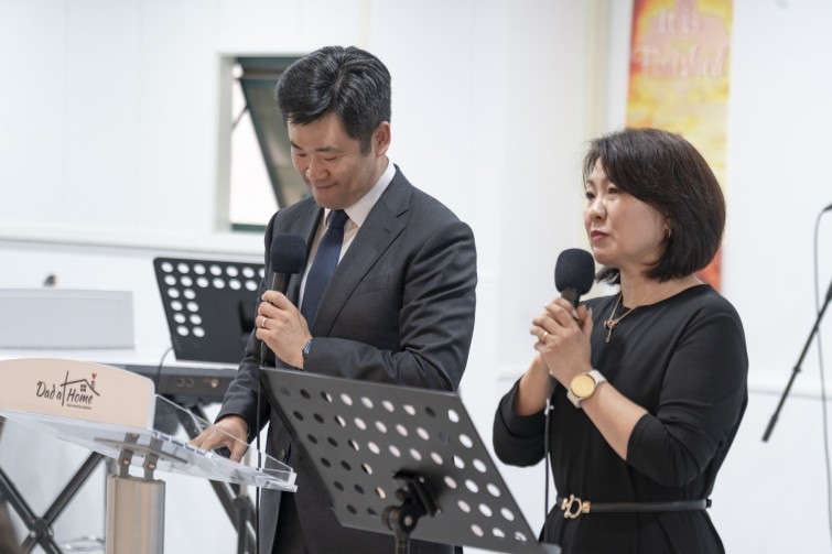 YTo1ODp7czo4OiJGaWxlTmFtZSI7czo0MDoiOTM3ZjIwM2YtNDc2Zi00ZWEzLTg0OTUtZWJiMjMzOWRlN2YyLmpwZyI7czoxMjoiRmlsZURhdGVUaW1lIjtpOjE3NDcwOTY4OTc7czo4OiJGaWxlU2l6ZSI7aTo4OTUwOTA7czo4OiJGaWxlVHlwZSI7aToyO3M6ODoiTWltZVR5cGUiO3M6MTA6ImltYWdlL2pwZWciO3M6MTM6IlNlY3Rpb25zRm91bmQiO3M6MzA6IkFOWV9UQUcsIElGRDAsIFRIVU1CTkFJTCwgRVhJRiI7czo4OiJDT01QVVRFRCI7YTo5OntzOjQ6Imh0bWwiO3M6MjY6IndpZHRoPSIxNzUyIiBoZWlnaHQ9IjExNjgiIjtzOjY6IkhlaWdodCI7aToxMTY4O3M6NToiV2lkdGgiO2k6MTc1MjtzOjc6IklzQ29sb3IiO2k6MTtzOjE3OiJCeXRlT3JkZXJNb3Rvcm9sYSI7aTowO3M6MTU6IkFwZXJ0dXJlRk51bWJlciI7czo1OiJmLzQuMCI7czo5OiJDb3B5cmlnaHQiO3M6NDoiWUFCQyI7czoxODoiVGh1bWJuYWlsLkZpbGVUeXBlIjtpOjI7czoxODoiVGh1bWJuYWlsLk1pbWVUeXBlIjtzOjEwOiJpbWFnZS9qcGVnIjt9czo0OiJNYWtlIjtzOjQ6IlNPTlkiO3M6NToiTW9kZWwiO3M6ODoiSUxDRS03TTQiO3M6MTE6IlhSZXNvbHV0aW9uIjtzOjU6IjI0MC8xIjtzOjExOiJZUmVzb2x1dGlvbiI7czo1OiIyNDAvMSI7czoxNDoiUmVzb2x1dGlvblVuaXQiO2k6MjtzOjg6IlNvZnR3YXJlIjtzOjUyOiJBZG9iZSBQaG90b3Nob3AgTGlnaHRyb29tIENsYXNzaWMgMTQuMy4xIChNYWNpbnRvc2gpIjtzOjg6IkRhdGVUaW1lIjtzOjE5OiIyMDI1OjA1OjExIDIxOjEzOjA0IjtzOjY6IkFydGlzdCI7czo3OiJZQUJDX1NHIjtzOjk6IkNvcHlyaWdodCI7czo0OiJZQUJDIjtzOjE2OiJFeGlmX0lGRF9Qb2ludGVyIjtpOjI1NDtzOjk6IlRIVU1CTkFJTCI7YTo2OntzOjExOiJDb21wcmVzc2lvbiI7aTo2O3M6MTE6IlhSZXNvbHV0aW9uIjtzOjQ6IjcyLzEiO3M6MTE6IllSZXNvbHV0aW9uIjtzOjQ6IjcyLzEiO3M6MTQ6IlJlc29sdXRpb25Vbml0IjtpOjI7czoyMToiSlBFR0ludGVyY2hhbmdlRm9ybWF0IjtpOjEwNDA7czoyNzoiSlBFR0ludGVyY2hhbmdlRm9ybWF0TGVuZ3RoIjtpOjEyNTc3O31zOjEyOiJFeHBvc3VyZVRpbWUiO3M6NDoiMS82MCI7czo3OiJGTnVtYmVyIjtzOjM6IjQvMSI7czoxNToiRXhwb3N1cmVQcm9ncmFtIjtpOjE7czoxNToiSVNPU3BlZWRSYXRpbmdzIjtpOjMyMDtzOjE5OiJVbmRlZmluZWRUYWc6MHg4ODMwIjtpOjI7czoxOToiVW5kZWZpbmVkVGFnOjB4ODgzMiI7aTozMjA7czoxMToiRXhpZlZlcnNpb24iO3M6NDoiMDIzMiI7czoxNjoiRGF0ZVRpbWVPcmlnaW5hbCI7czoxOToiMjAyNTowNToxMSAxNjowNzozMCI7czoxNzoiRGF0ZVRpbWVEaWdpdGl6ZWQiO3M6MTk6IjIwMjU6MDU6MTEgMTY6MDc6MzAiO3M6MTk6IlVuZGVmaW5lZFRhZzoweDkwMTAiO3M6NjoiKzA5OjAwIjtzOjE5OiJVbmRlZmluZWRUYWc6MHg5MDExIjtzOjY6IiswOTowMCI7czoxOToiVW5kZWZpbmVkVGFnOjB4OTAxMiI7czo2OiIrMDk6MDAiO3M6MTc6IlNodXR0ZXJTcGVlZFZhbHVlIjtzOjE1OiI1OTA2ODkxLzEwMDAwMDAiO3M6MTM6IkFwZXJ0dXJlVmFsdWUiO3M6MzoiNC8xIjtzOjE1OiJCcmlnaHRuZXNzVmFsdWUiO3M6OToiODkzNC8yNTYwIjtzOjE3OiJFeHBvc3VyZUJpYXNWYWx1ZSI7czo0OiIwLzEwIjtzOjE2OiJNYXhBcGVydHVyZVZhbHVlIjtzOjg6IjEwMjQvMjU2IjtzOjEyOiJNZXRlcmluZ01vZGUiO2k6NTtzOjExOiJMaWdodFNvdXJjZSI7aTowO3M6NToiRmxhc2giO2k6MTM7czoxMToiRm9jYWxMZW5ndGgiO3M6NzoiMTM1MC8xMCI7czoxODoiU3ViU2VjVGltZU9yaWdpbmFsIjtzOjM6IjQ1MyI7czoxOToiU3ViU2VjVGltZURpZ2l0aXplZCI7czozOiI0NTMiO3M6MTA6IkNvbG9yU3BhY2UiO2k6NjU1MzU7czoyMToiRm9jYWxQbGFuZVhSZXNvbHV0aW9uIjtzOjE0OiI2NDQ0OTMzOS8zMjc2OCI7czoyMToiRm9jYWxQbGFuZVlSZXNvbHV0aW9uIjtzOjE0OiI2NDQ0OTMzOS8zMjc2OCI7czoyNDoiRm9jYWxQbGFuZVJlc29sdXRpb25Vbml0IjtpOjM7czoxMDoiRmlsZVNvdXJjZSI7czoxOiIDIjtzOjk6IlNjZW5lVHlwZSI7czoxOiIBIjtzOjE0OiJDdXN0b21SZW5kZXJlZCI7aTowO3M6MTI6IkV4cG9zdXJlTW9kZSI7aToxO3M6MTI6IldoaXRlQmFsYW5jZSI7aToxO3M6MTY6IkRpZ2l0YWxab29tUmF0aW8iO3M6NToiMTYvMTYiO3M6MjE6IkZvY2FsTGVuZ3RoSW4zNW1tRmlsbSI7aToxMzU7czoxNjoiU2NlbmVDYXB0dXJlVHlwZSI7aTowO3M6ODoiQ29udHJhc3QiO2k6MDtzOjEwOiJTYXR1cmF0aW9uIjtpOjA7czo5OiJTaGFycG5lc3MiO2k6MDtzOjE5OiJVbmRlZmluZWRUYWc6MHhBNDMyIjthOjQ6e2k6MDtzOjY6IjcwMC8xMCI7aToxO3M6NzoiMjAwMC8xMCI7aToyO3M6NToiNDAvMTAiO2k6MztzOjU6IjQwLzEwIjt9czoxOToiVW5kZWZpbmVkVGFnOjB4QTQzNCI7czoyMDoiRkUgNzAtMjAwbW0gRjQgRyBPU1MiO30=