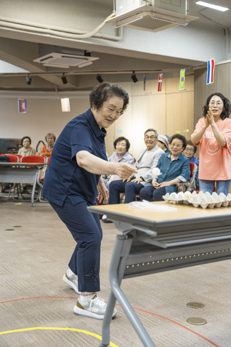 YTo1ODp7czo4OiJGaWxlTmFtZSI7czo0MDoiOTcwOWFlZjMtYTM5Yi00ZGM4LWIxOWYtOTMwMmQ1YjdkYTJlLmpwZyI7czoxMjoiRmlsZURhdGVUaW1lIjtpOjE3NDg1ODU0NzM7czo4OiJGaWxlU2l6ZSI7aToyNTA2MDMyO3M6ODoiRmlsZVR5cGUiO2k6MjtzOjg6Ik1pbWVUeXBlIjtzOjEwOiJpbWFnZS9qcGVnIjtzOjEzOiJTZWN0aW9uc0ZvdW5kIjtzOjMwOiJBTllfVEFHLCBJRkQwLCBUSFVNQk5BSUwsIEVYSUYiO3M6ODoiQ09NUFVURUQiO2E6OTp7czo0OiJodG1sIjtzOjI2OiJ3aWR0aD0iMTE1MyIgaGVpZ2h0PSIxNzMwIiI7czo2OiJIZWlnaHQiO2k6MTczMDtzOjU6IldpZHRoIjtpOjExNTM7czo3OiJJc0NvbG9yIjtpOjE7czoxNzoiQnl0ZU9yZGVyTW90b3JvbGEiO2k6MDtzOjE1OiJBcGVydHVyZUZOdW1iZXIiO3M6NToiZi8yLjgiO3M6OToiQ29weXJpZ2h0IjtzOjQ6IllBQkMiO3M6MTg6IlRodW1ibmFpbC5GaWxlVHlwZSI7aToyO3M6MTg6IlRodW1ibmFpbC5NaW1lVHlwZSI7czoxMDoiaW1hZ2UvanBlZyI7fXM6NDoiTWFrZSI7czo0OiJTT05ZIjtzOjU6Ik1vZGVsIjtzOjg6IklMQ0UtN000IjtzOjExOiJYUmVzb2x1dGlvbiI7czo1OiIyNDAvMSI7czoxMToiWVJlc29sdXRpb24iO3M6NToiMjQwLzEiO3M6MTQ6IlJlc29sdXRpb25Vbml0IjtpOjI7czo4OiJTb2Z0d2FyZSI7czo1MjoiQWRvYmUgUGhvdG9zaG9wIExpZ2h0cm9vbSBDbGFzc2ljIDE0LjMuMSAoTWFjaW50b3NoKSI7czo4OiJEYXRlVGltZSI7czoxOToiMjAyNTowNTozMCAxNTowODoxNSI7czo2OiJBcnRpc3QiO3M6NzoiWUFCQ19TRyI7czo5OiJDb3B5cmlnaHQiO3M6NDoiWUFCQyI7czoxNjoiRXhpZl9JRkRfUG9pbnRlciI7aToyNTQ7czo5OiJUSFVNQk5BSUwiO2E6Njp7czoxMToiQ29tcHJlc3Npb24iO2k6NjtzOjExOiJYUmVzb2x1dGlvbiI7czo0OiI3Mi8xIjtzOjExOiJZUmVzb2x1dGlvbiI7czo0OiI3Mi8xIjtzOjE0OiJSZXNvbHV0aW9uVW5pdCI7aToyO3M6MjE6IkpQRUdJbnRlcmNoYW5nZUZvcm1hdCI7aToxMDQwO3M6Mjc6IkpQRUdJbnRlcmNoYW5nZUZvcm1hdExlbmd0aCI7aToxNjE3OTt9czoxMjoiRXhwb3N1cmVUaW1lIjtzOjU6IjEvMjUwIjtzOjc6IkZOdW1iZXIiO3M6NToiMjgvMTAiO3M6MTU6IkV4cG9zdXJlUHJvZ3JhbSI7aToxO3M6MTU6IklTT1NwZWVkUmF0aW5ncyI7aToxMDAwO3M6MTk6IlVuZGVmaW5lZFRhZzoweDg4MzAiO2k6MjtzOjE5OiJVbmRlZmluZWRUYWc6MHg4ODMyIjtpOjEwMDA7czoxMToiRXhpZlZlcnNpb24iO3M6NDoiMDIzMiI7czoxNjoiRGF0ZVRpbWVPcmlnaW5hbCI7czoxOToiMjAyNTowNTozMCAxMTowNToxMCI7czoxNzoiRGF0ZVRpbWVEaWdpdGl6ZWQiO3M6MTk6IjIwMjU6MDU6MzAgMTE6MDU6MTAiO3M6MTk6IlVuZGVmaW5lZFRhZzoweDkwMTAiO3M6NjoiKzA5OjAwIjtzOjE5OiJVbmRlZmluZWRUYWc6MHg5MDExIjtzOjY6IiswOTowMCI7czoxOToiVW5kZWZpbmVkVGFnOjB4OTAxMiI7czo2OiIrMDk6MDAiO3M6MTc6IlNodXR0ZXJTcGVlZFZhbHVlIjtzOjE1OiI3OTY1Nzg0LzEwMDAwMDAiO3M6MTM6IkFwZXJ0dXJlVmFsdWUiO3M6MTU6IjI5NzA4NTQvMTAwMDAwMCI7czoxNToiQnJpZ2h0bmVzc1ZhbHVlIjtzOjk6IjU0ODQvMjU2MCI7czoxNzoiRXhwb3N1cmVCaWFzVmFsdWUiO3M6NDoiMC8xMCI7czoxNjoiTWF4QXBlcnR1cmVWYWx1ZSI7czo3OiI3NjAvMjU2IjtzOjEyOiJNZXRlcmluZ01vZGUiO2k6NTtzOjExOiJMaWdodFNvdXJjZSI7aTowO3M6NToiRmxhc2giO2k6MTY7czoxMToiRm9jYWxMZW5ndGgiO3M6NjoiNDQwLzEwIjtzOjE4OiJTdWJTZWNUaW1lT3JpZ2luYWwiO3M6MzoiNjEzIjtzOjE5OiJTdWJTZWNUaW1lRGlnaXRpemVkIjtzOjM6IjYxMyI7czoxMDoiQ29sb3JTcGFjZSI7aTo2NTUzNTtzOjIxOiJGb2NhbFBsYW5lWFJlc29sdXRpb24iO3M6MTQ6IjY0NDQ5MzM5LzMyNzY4IjtzOjIxOiJGb2NhbFBsYW5lWVJlc29sdXRpb24iO3M6MTQ6IjY0NDQ5MzM5LzMyNzY4IjtzOjI0OiJGb2NhbFBsYW5lUmVzb2x1dGlvblVuaXQiO2k6MztzOjEwOiJGaWxlU291cmNlIjtzOjE6IgMiO3M6OToiU2NlbmVUeXBlIjtzOjE6IgEiO3M6MTQ6IkN1c3RvbVJlbmRlcmVkIjtpOjA7czoxMjoiRXhwb3N1cmVNb2RlIjtpOjE7czoxMjoiV2hpdGVCYWxhbmNlIjtpOjE7czoxNjoiRGlnaXRhbFpvb21SYXRpbyI7czo1OiIxNi8xNiI7czoyMToiRm9jYWxMZW5ndGhJbjM1bW1GaWxtIjtpOjQ0O3M6MTY6IlNjZW5lQ2FwdHVyZVR5cGUiO2k6MDtzOjg6IkNvbnRyYXN0IjtpOjA7czoxMDoiU2F0dXJhdGlvbiI7aTowO3M6OToiU2hhcnBuZXNzIjtpOjA7czoxOToiVW5kZWZpbmVkVGFnOjB4QTQzMiI7YTo0OntpOjA7czo2OiIyNDAvMTAiO2k6MTtzOjY6IjcwMC8xMCI7aToyO3M6NToiMjgvMTAiO2k6MztzOjU6IjI4LzEwIjt9czoxOToiVW5kZWZpbmVkVGFnOjB4QTQzNCI7czoyMToiRkUgMjQtNzBtbSBGMi44IEdNIElJIjt9