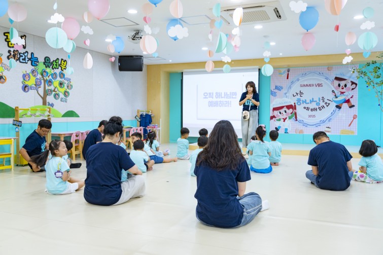 YTo1ODp7czo4OiJGaWxlTmFtZSI7czo0MDoiOWEzY2FmZmQtMzgwMy00Y2EyLWE4MGYtYTdiN2YwNDIyNDQxLmpwZyI7czoxMjoiRmlsZURhdGVUaW1lIjtpOjE3NTI1NDMxOTE7czo4OiJGaWxlU2l6ZSI7aToxMjU0NDExO3M6ODoiRmlsZVR5cGUiO2k6MjtzOjg6Ik1pbWVUeXBlIjtzOjEwOiJpbWFnZS9qcGVnIjtzOjEzOiJTZWN0aW9uc0ZvdW5kIjtzOjMwOiJBTllfVEFHLCBJRkQwLCBUSFVNQk5BSUwsIEVYSUYiO3M6ODoiQ09NUFVURUQiO2E6OTp7czo0OiJodG1sIjtzOjI2OiJ3aWR0aD0iMTc1MiIgaGVpZ2h0PSIxMTY4IiI7czo2OiJIZWlnaHQiO2k6MTE2ODtzOjU6IldpZHRoIjtpOjE3NTI7czo3OiJJc0NvbG9yIjtpOjE7czoxNzoiQnl0ZU9yZGVyTW90b3JvbGEiO2k6MDtzOjE1OiJBcGVydHVyZUZOdW1iZXIiO3M6NToiZi80LjAiO3M6OToiQ29weXJpZ2h0IjtzOjQ6IllBQkMiO3M6MTg6IlRodW1ibmFpbC5GaWxlVHlwZSI7aToyO3M6MTg6IlRodW1ibmFpbC5NaW1lVHlwZSI7czoxMDoiaW1hZ2UvanBlZyI7fXM6NDoiTWFrZSI7czo0OiJTT05ZIjtzOjU6Ik1vZGVsIjtzOjg6IklMQ0UtN000IjtzOjExOiJYUmVzb2x1dGlvbiI7czo1OiIyNDAvMSI7czoxMToiWVJlc29sdXRpb24iO3M6NToiMjQwLzEiO3M6MTQ6IlJlc29sdXRpb25Vbml0IjtpOjI7czo4OiJTb2Z0d2FyZSI7czo1MDoiQWRvYmUgUGhvdG9zaG9wIExpZ2h0cm9vbSBDbGFzc2ljIDE0LjQgKE1hY2ludG9zaCkiO3M6ODoiRGF0ZVRpbWUiO3M6MTk6IjIwMjU6MDc6MTUgMTA6Mjg6NTIiO3M6NjoiQXJ0aXN0IjtzOjc6IllBQkNfU0ciO3M6OToiQ29weXJpZ2h0IjtzOjQ6IllBQkMiO3M6MTY6IkV4aWZfSUZEX1BvaW50ZXIiO2k6MjUyO3M6OToiVEhVTUJOQUlMIjthOjY6e3M6MTE6IkNvbXByZXNzaW9uIjtpOjY7czoxMToiWFJlc29sdXRpb24iO3M6NDoiNzIvMSI7czoxMToiWVJlc29sdXRpb24iO3M6NDoiNzIvMSI7czoxNDoiUmVzb2x1dGlvblVuaXQiO2k6MjtzOjIxOiJKUEVHSW50ZXJjaGFuZ2VGb3JtYXQiO2k6MTAzODtzOjI3OiJKUEVHSW50ZXJjaGFuZ2VGb3JtYXRMZW5ndGgiO2k6MTczMTE7fXM6MTI6IkV4cG9zdXJlVGltZSI7czo0OiIxLzYwIjtzOjc6IkZOdW1iZXIiO3M6MzoiNC8xIjtzOjE1OiJFeHBvc3VyZVByb2dyYW0iO2k6MTtzOjE1OiJJU09TcGVlZFJhdGluZ3MiO2k6MjUwO3M6MTk6IlVuZGVmaW5lZFRhZzoweDg4MzAiO2k6MjtzOjE5OiJVbmRlZmluZWRUYWc6MHg4ODMyIjtpOjI1MDtzOjExOiJFeGlmVmVyc2lvbiI7czo0OiIwMjMyIjtzOjE2OiJEYXRlVGltZU9yaWdpbmFsIjtzOjE5OiIyMDI1OjA3OjEzIDEyOjAwOjA5IjtzOjE3OiJEYXRlVGltZURpZ2l0aXplZCI7czoxOToiMjAyNTowNzoxMyAxMjowMDowOSI7czoxOToiVW5kZWZpbmVkVGFnOjB4OTAxMCI7czo2OiIrMDk6MDAiO3M6MTk6IlVuZGVmaW5lZFRhZzoweDkwMTEiO3M6NjoiKzA5OjAwIjtzOjE5OiJVbmRlZmluZWRUYWc6MHg5MDEyIjtzOjY6IiswOTowMCI7czoxNzoiU2h1dHRlclNwZWVkVmFsdWUiO3M6MTU6IjU5MDY4OTEvMTAwMDAwMCI7czoxMzoiQXBlcnR1cmVWYWx1ZSI7czozOiI0LzEiO3M6MTU6IkJyaWdodG5lc3NWYWx1ZSI7czoxMDoiMTA3NTQvMjU2MCI7czoxNzoiRXhwb3N1cmVCaWFzVmFsdWUiO3M6NDoiMC8xMCI7czoxNjoiTWF4QXBlcnR1cmVWYWx1ZSI7czo4OiIxMDI0LzI1NiI7czoxMjoiTWV0ZXJpbmdNb2RlIjtpOjU7czoxMToiTGlnaHRTb3VyY2UiO2k6MDtzOjU6IkZsYXNoIjtpOjE2O3M6MTE6IkZvY2FsTGVuZ3RoIjtzOjY6IjMxMC8xMCI7czoxODoiU3ViU2VjVGltZU9yaWdpbmFsIjtzOjM6Ijk5OSI7czoxOToiU3ViU2VjVGltZURpZ2l0aXplZCI7czozOiI5OTkiO3M6MTA6IkNvbG9yU3BhY2UiO2k6NjU1MzU7czoyMToiRm9jYWxQbGFuZVhSZXNvbHV0aW9uIjtzOjE0OiI2NDQ0OTMzOS8zMjc2OCI7czoyMToiRm9jYWxQbGFuZVlSZXNvbHV0aW9uIjtzOjE0OiI2NDQ0OTMzOS8zMjc2OCI7czoyNDoiRm9jYWxQbGFuZVJlc29sdXRpb25Vbml0IjtpOjM7czoxMDoiRmlsZVNvdXJjZSI7czoxOiIDIjtzOjk6IlNjZW5lVHlwZSI7czoxOiIBIjtzOjE0OiJDdXN0b21SZW5kZXJlZCI7aTowO3M6MTI6IkV4cG9zdXJlTW9kZSI7aToxO3M6MTI6IldoaXRlQmFsYW5jZSI7aToxO3M6MTY6IkRpZ2l0YWxab29tUmF0aW8iO3M6NToiMTYvMTYiO3M6MjE6IkZvY2FsTGVuZ3RoSW4zNW1tRmlsbSI7aTozMTtzOjE2OiJTY2VuZUNhcHR1cmVUeXBlIjtpOjA7czo4OiJDb250cmFzdCI7aTowO3M6MTA6IlNhdHVyYXRpb24iO2k6MDtzOjk6IlNoYXJwbmVzcyI7aTowO3M6MTk6IlVuZGVmaW5lZFRhZzoweEE0MzIiO2E6NDp7aTowO3M6NjoiMjQwLzEwIjtpOjE7czo3OiIxMDUwLzEwIjtpOjI7czo1OiI0MC8xMCI7aTozO3M6NToiNDAvMTAiO31zOjE5OiJVbmRlZmluZWRUYWc6MHhBNDM0IjtzOjIwOiJGRSAyNC0xMDVtbSBGNCBHIE9TUyI7fQ==