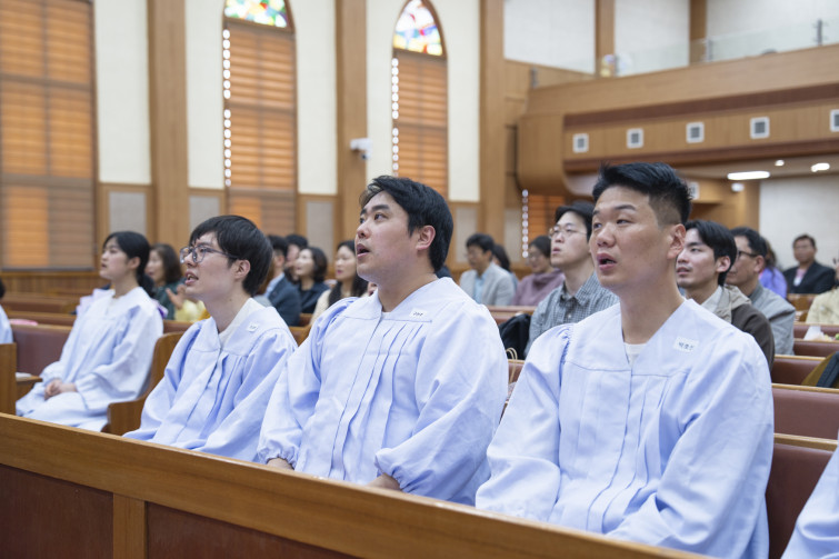 YTo1ODp7czo4OiJGaWxlTmFtZSI7czo0MDoiOWFkNzgxNzktNDc5MC00NTZhLThjNWQtNThhY2Q2Mzk4N2Y0LmpwZyI7czoxMjoiRmlsZURhdGVUaW1lIjtpOjE3NDUxMDc0NTU7czo4OiJGaWxlU2l6ZSI7aToxMDgyMDY2O3M6ODoiRmlsZVR5cGUiO2k6MjtzOjg6Ik1pbWVUeXBlIjtzOjEwOiJpbWFnZS9qcGVnIjtzOjEzOiJTZWN0aW9uc0ZvdW5kIjtzOjMwOiJBTllfVEFHLCBJRkQwLCBUSFVNQk5BSUwsIEVYSUYiO3M6ODoiQ09NUFVURUQiO2E6OTp7czo0OiJodG1sIjtzOjI2OiJ3aWR0aD0iMTc1MiIgaGVpZ2h0PSIxMTY4IiI7czo2OiJIZWlnaHQiO2k6MTE2ODtzOjU6IldpZHRoIjtpOjE3NTI7czo3OiJJc0NvbG9yIjtpOjE7czoxNzoiQnl0ZU9yZGVyTW90b3JvbGEiO2k6MDtzOjE1OiJBcGVydHVyZUZOdW1iZXIiO3M6NToiZi8zLjIiO3M6OToiQ29weXJpZ2h0IjtzOjQ6IllBQkMiO3M6MTg6IlRodW1ibmFpbC5GaWxlVHlwZSI7aToyO3M6MTg6IlRodW1ibmFpbC5NaW1lVHlwZSI7czoxMDoiaW1hZ2UvanBlZyI7fXM6NDoiTWFrZSI7czo0OiJTT05ZIjtzOjU6Ik1vZGVsIjtzOjg6IklMQ0UtN000IjtzOjExOiJYUmVzb2x1dGlvbiI7czo1OiIyNDAvMSI7czoxMToiWVJlc29sdXRpb24iO3M6NToiMjQwLzEiO3M6MTQ6IlJlc29sdXRpb25Vbml0IjtpOjI7czo4OiJTb2Z0d2FyZSI7czo1MDoiQWRvYmUgUGhvdG9zaG9wIExpZ2h0cm9vbSBDbGFzc2ljIDE0LjIgKE1hY2ludG9zaCkiO3M6ODoiRGF0ZVRpbWUiO3M6MTk6IjIwMjU6MDQ6MTkgMjE6NTc6MzQiO3M6NjoiQXJ0aXN0IjtzOjc6IllBQkNfU0ciO3M6OToiQ29weXJpZ2h0IjtzOjQ6IllBQkMiO3M6MTY6IkV4aWZfSUZEX1BvaW50ZXIiO2k6MjUyO3M6OToiVEhVTUJOQUlMIjthOjY6e3M6MTE6IkNvbXByZXNzaW9uIjtpOjY7czoxMToiWFJlc29sdXRpb24iO3M6NDoiNzIvMSI7czoxMToiWVJlc29sdXRpb24iO3M6NDoiNzIvMSI7czoxNDoiUmVzb2x1dGlvblVuaXQiO2k6MjtzOjIxOiJKUEVHSW50ZXJjaGFuZ2VGb3JtYXQiO2k6MTAzODtzOjI3OiJKUEVHSW50ZXJjaGFuZ2VGb3JtYXRMZW5ndGgiO2k6MTcwMDE7fXM6MTI6IkV4cG9zdXJlVGltZSI7czo0OiIxLzYwIjtzOjc6IkZOdW1iZXIiO3M6NToiMzIvMTAiO3M6MTU6IkV4cG9zdXJlUHJvZ3JhbSI7aToxO3M6MTU6IklTT1NwZWVkUmF0aW5ncyI7aTo4MDtzOjE5OiJVbmRlZmluZWRUYWc6MHg4ODMwIjtpOjI7czoxOToiVW5kZWZpbmVkVGFnOjB4ODgzMiI7aTo4MDtzOjExOiJFeGlmVmVyc2lvbiI7czo0OiIwMjMyIjtzOjE2OiJEYXRlVGltZU9yaWdpbmFsIjtzOjE5OiIyMDI1OjA0OjE5IDEzOjU1OjE2IjtzOjE3OiJEYXRlVGltZURpZ2l0aXplZCI7czoxOToiMjAyNTowNDoxOSAxMzo1NToxNiI7czoxOToiVW5kZWZpbmVkVGFnOjB4OTAxMCI7czo2OiIrMDk6MDAiO3M6MTk6IlVuZGVmaW5lZFRhZzoweDkwMTEiO3M6NjoiKzA5OjAwIjtzOjE5OiJVbmRlZmluZWRUYWc6MHg5MDEyIjtzOjY6IiswOTowMCI7czoxNzoiU2h1dHRlclNwZWVkVmFsdWUiO3M6MTU6IjU5MDY4OTEvMTAwMDAwMCI7czoxMzoiQXBlcnR1cmVWYWx1ZSI7czoxNToiMzM1NjE0NC8xMDAwMDAwIjtzOjE1OiJCcmlnaHRuZXNzVmFsdWUiO3M6OToiNzgzNC8yNTYwIjtzOjE3OiJFeHBvc3VyZUJpYXNWYWx1ZSI7czo0OiIwLzEwIjtzOjE2OiJNYXhBcGVydHVyZVZhbHVlIjtzOjc6Ijc2MC8yNTYiO3M6MTI6Ik1ldGVyaW5nTW9kZSI7aTo1O3M6MTE6IkxpZ2h0U291cmNlIjtpOjA7czo1OiJGbGFzaCI7aToxMztzOjExOiJGb2NhbExlbmd0aCI7czo2OiI1MDAvMTAiO3M6MTg6IlN1YlNlY1RpbWVPcmlnaW5hbCI7czozOiI1MDgiO3M6MTk6IlN1YlNlY1RpbWVEaWdpdGl6ZWQiO3M6MzoiNTA4IjtzOjEwOiJDb2xvclNwYWNlIjtpOjY1NTM1O3M6MjE6IkZvY2FsUGxhbmVYUmVzb2x1dGlvbiI7czoxNDoiNjQ0NDkzMzkvMzI3NjgiO3M6MjE6IkZvY2FsUGxhbmVZUmVzb2x1dGlvbiI7czoxNDoiNjQ0NDkzMzkvMzI3NjgiO3M6MjQ6IkZvY2FsUGxhbmVSZXNvbHV0aW9uVW5pdCI7aTozO3M6MTA6IkZpbGVTb3VyY2UiO3M6MToiAyI7czo5OiJTY2VuZVR5cGUiO3M6MToiASI7czoxNDoiQ3VzdG9tUmVuZGVyZWQiO2k6MDtzOjEyOiJFeHBvc3VyZU1vZGUiO2k6MTtzOjEyOiJXaGl0ZUJhbGFuY2UiO2k6MDtzOjE2OiJEaWdpdGFsWm9vbVJhdGlvIjtzOjU6IjE2LzE2IjtzOjIxOiJGb2NhbExlbmd0aEluMzVtbUZpbG0iO2k6NTA7czoxNjoiU2NlbmVDYXB0dXJlVHlwZSI7aTowO3M6ODoiQ29udHJhc3QiO2k6MDtzOjEwOiJTYXR1cmF0aW9uIjtpOjA7czo5OiJTaGFycG5lc3MiO2k6MDtzOjE5OiJVbmRlZmluZWRUYWc6MHhBNDMyIjthOjQ6e2k6MDtzOjY6IjI0MC8xMCI7aToxO3M6NjoiNzAwLzEwIjtpOjI7czo1OiIyOC8xMCI7aTozO3M6NToiMjgvMTAiO31zOjE5OiJVbmRlZmluZWRUYWc6MHhBNDM0IjtzOjIxOiJGRSAyNC03MG1tIEYyLjggR00gSUkiO30=