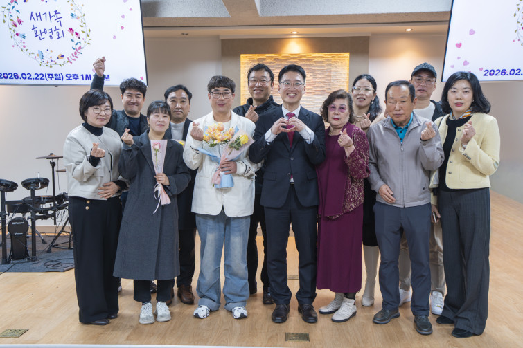 YTo1ODp7czo4OiJGaWxlTmFtZSI7czo0MDoiOWI3MTAxMjItNDhkNi00M2Q1LWExMTYtMTA0MTM5N2U0MjExLmpwZyI7czoxMjoiRmlsZURhdGVUaW1lIjtpOjE3NzE5MDU4MzE7czo4OiJGaWxlU2l6ZSI7aToxNTY2NTc2O3M6ODoiRmlsZVR5cGUiO2k6MjtzOjg6Ik1pbWVUeXBlIjtzOjEwOiJpbWFnZS9qcGVnIjtzOjEzOiJTZWN0aW9uc0ZvdW5kIjtzOjMwOiJBTllfVEFHLCBJRkQwLCBUSFVNQk5BSUwsIEVYSUYiO3M6ODoiQ09NUFVURUQiO2E6OTp7czo0OiJodG1sIjtzOjI2OiJ3aWR0aD0iMTc1MiIgaGVpZ2h0PSIxMTY4IiI7czo2OiJIZWlnaHQiO2k6MTE2ODtzOjU6IldpZHRoIjtpOjE3NTI7czo3OiJJc0NvbG9yIjtpOjE7czoxNzoiQnl0ZU9yZGVyTW90b3JvbGEiO2k6MDtzOjE1OiJBcGVydHVyZUZOdW1iZXIiO3M6NToiZi8zLjIiO3M6OToiQ29weXJpZ2h0IjtzOjQ6IllBQkMiO3M6MTg6IlRodW1ibmFpbC5GaWxlVHlwZSI7aToyO3M6MTg6IlRodW1ibmFpbC5NaW1lVHlwZSI7czoxMDoiaW1hZ2UvanBlZyI7fXM6NDoiTWFrZSI7czo0OiJTT05ZIjtzOjU6Ik1vZGVsIjtzOjg6IklMQ0UtN000IjtzOjExOiJYUmVzb2x1dGlvbiI7czo1OiIyNDAvMSI7czoxMToiWVJlc29sdXRpb24iO3M6NToiMjQwLzEiO3M6MTQ6IlJlc29sdXRpb25Vbml0IjtpOjI7czo4OiJTb2Z0d2FyZSI7czo1MjoiQWRvYmUgUGhvdG9zaG9wIExpZ2h0cm9vbSBDbGFzc2ljIDE1LjEuMSAoTWFjaW50b3NoKSI7czo4OiJEYXRlVGltZSI7czoxOToiMjAyNjowMjoyNCAxMjo1OTo1OSI7czo2OiJBcnRpc3QiO3M6NzoiWUFCQ19TRyI7czo5OiJDb3B5cmlnaHQiO3M6NDoiWUFCQyI7czoxNjoiRXhpZl9JRkRfUG9pbnRlciI7aToyNTQ7czo5OiJUSFVNQk5BSUwiO2E6Njp7czoxMToiQ29tcHJlc3Npb24iO2k6NjtzOjExOiJYUmVzb2x1dGlvbiI7czo0OiI3Mi8xIjtzOjExOiJZUmVzb2x1dGlvbiI7czo0OiI3Mi8xIjtzOjE0OiJSZXNvbHV0aW9uVW5pdCI7aToyO3M6MjE6IkpQRUdJbnRlcmNoYW5nZUZvcm1hdCI7aToxMDQwO3M6Mjc6IkpQRUdJbnRlcmNoYW5nZUZvcm1hdExlbmd0aCI7aToxNzgxOTt9czoxMjoiRXhwb3N1cmVUaW1lIjtzOjQ6IjEvNjAiO3M6NzoiRk51bWJlciI7czo1OiIzMi8xMCI7czoxNToiRXhwb3N1cmVQcm9ncmFtIjtpOjE7czoxNToiSVNPU3BlZWRSYXRpbmdzIjtpOjQwMDtzOjE5OiJVbmRlZmluZWRUYWc6MHg4ODMwIjtpOjI7czoxOToiVW5kZWZpbmVkVGFnOjB4ODgzMiI7aTo0MDA7czoxMToiRXhpZlZlcnNpb24iO3M6NDoiMDIzMiI7czoxNjoiRGF0ZVRpbWVPcmlnaW5hbCI7czoxOToiMjAyNjowMjoyMiAxNDoyNDoyNiI7czoxNzoiRGF0ZVRpbWVEaWdpdGl6ZWQiO3M6MTk6IjIwMjY6MDI6MjIgMTQ6MjQ6MjYiO3M6MTk6IlVuZGVmaW5lZFRhZzoweDkwMTAiO3M6NjoiKzA5OjAwIjtzOjE5OiJVbmRlZmluZWRUYWc6MHg5MDExIjtzOjY6IiswOTowMCI7czoxOToiVW5kZWZpbmVkVGFnOjB4OTAxMiI7czo2OiIrMDk6MDAiO3M6MTc6IlNodXR0ZXJTcGVlZFZhbHVlIjtzOjE1OiI1OTA2ODkxLzEwMDAwMDAiO3M6MTM6IkFwZXJ0dXJlVmFsdWUiO3M6MTU6IjMzNTYxNDQvMTAwMDAwMCI7czoxNToiQnJpZ2h0bmVzc1ZhbHVlIjtzOjk6IjU1MDQvMjU2MCI7czoxNzoiRXhwb3N1cmVCaWFzVmFsdWUiO3M6NDoiMC8xMCI7czoxNjoiTWF4QXBlcnR1cmVWYWx1ZSI7czo3OiI3NjAvMjU2IjtzOjEyOiJNZXRlcmluZ01vZGUiO2k6NTtzOjExOiJMaWdodFNvdXJjZSI7aTowO3M6NToiRmxhc2giO2k6MTM7czoxMToiRm9jYWxMZW5ndGgiO3M6NjoiMzUwLzEwIjtzOjE4OiJTdWJTZWNUaW1lT3JpZ2luYWwiO3M6MzoiODczIjtzOjE5OiJTdWJTZWNUaW1lRGlnaXRpemVkIjtzOjM6Ijg3MyI7czoxMDoiQ29sb3JTcGFjZSI7aTo2NTUzNTtzOjIxOiJGb2NhbFBsYW5lWFJlc29sdXRpb24iO3M6MTQ6IjY0NDQ5MzM5LzMyNzY4IjtzOjIxOiJGb2NhbFBsYW5lWVJlc29sdXRpb24iO3M6MTQ6IjY0NDQ5MzM5LzMyNzY4IjtzOjI0OiJGb2NhbFBsYW5lUmVzb2x1dGlvblVuaXQiO2k6MztzOjEwOiJGaWxlU291cmNlIjtzOjE6IgMiO3M6OToiU2NlbmVUeXBlIjtzOjE6IgEiO3M6MTQ6IkN1c3RvbVJlbmRlcmVkIjtpOjA7czoxMjoiRXhwb3N1cmVNb2RlIjtpOjE7czoxMjoiV2hpdGVCYWxhbmNlIjtpOjE7czoxNjoiRGlnaXRhbFpvb21SYXRpbyI7czo1OiIxNi8xNiI7czoyMToiRm9jYWxMZW5ndGhJbjM1bW1GaWxtIjtpOjM1O3M6MTY6IlNjZW5lQ2FwdHVyZVR5cGUiO2k6MDtzOjg6IkNvbnRyYXN0IjtpOjA7czoxMDoiU2F0dXJhdGlvbiI7aTowO3M6OToiU2hhcnBuZXNzIjtpOjA7czoxOToiVW5kZWZpbmVkVGFnOjB4QTQzMiI7YTo0OntpOjA7czo2OiIxNjAvMTAiO2k6MTtzOjY6IjM1MC8xMCI7aToyO3M6NToiMjgvMTAiO2k6MztzOjU6IjI4LzEwIjt9czoxOToiVW5kZWZpbmVkVGFnOjB4QTQzNCI7czoyMToiRkUgMTYtMzVtbSBGMi44IEdNIElJIjt9