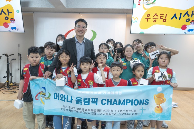 YTo1ODp7czo4OiJGaWxlTmFtZSI7czo0MDoiYTI0MTNmZTMtZjM0ZS00ZWYwLWE5MjItMjJhZTA0N2NiMzJkLmpwZyI7czoxMjoiRmlsZURhdGVUaW1lIjtpOjE3NTA0ODMyMzM7czo4OiJGaWxlU2l6ZSI7aToxNTM2NjQyO3M6ODoiRmlsZVR5cGUiO2k6MjtzOjg6Ik1pbWVUeXBlIjtzOjEwOiJpbWFnZS9qcGVnIjtzOjEzOiJTZWN0aW9uc0ZvdW5kIjtzOjMwOiJBTllfVEFHLCBJRkQwLCBUSFVNQk5BSUwsIEVYSUYiO3M6ODoiQ09NUFVURUQiO2E6OTp7czo0OiJodG1sIjtzOjI2OiJ3aWR0aD0iMTc1MiIgaGVpZ2h0PSIxMTY4IiI7czo2OiJIZWlnaHQiO2k6MTE2ODtzOjU6IldpZHRoIjtpOjE3NTI7czo3OiJJc0NvbG9yIjtpOjE7czoxNzoiQnl0ZU9yZGVyTW90b3JvbGEiO2k6MDtzOjE1OiJBcGVydHVyZUZOdW1iZXIiO3M6NToiZi80LjAiO3M6OToiQ29weXJpZ2h0IjtzOjQ6IllBQkMiO3M6MTg6IlRodW1ibmFpbC5GaWxlVHlwZSI7aToyO3M6MTg6IlRodW1ibmFpbC5NaW1lVHlwZSI7czoxMDoiaW1hZ2UvanBlZyI7fXM6NDoiTWFrZSI7czo0OiJTT05ZIjtzOjU6Ik1vZGVsIjtzOjg6IklMQ0UtN000IjtzOjExOiJYUmVzb2x1dGlvbiI7czo1OiIyNDAvMSI7czoxMToiWVJlc29sdXRpb24iO3M6NToiMjQwLzEiO3M6MTQ6IlJlc29sdXRpb25Vbml0IjtpOjI7czo4OiJTb2Z0d2FyZSI7czo1MjoiQWRvYmUgUGhvdG9zaG9wIExpZ2h0cm9vbSBDbGFzc2ljIDE0LjMuMSAoTWFjaW50b3NoKSI7czo4OiJEYXRlVGltZSI7czoxOToiMjAyNTowNjoyMSAxNDoxNDo0MCI7czo2OiJBcnRpc3QiO3M6NzoiWUFCQ19TRyI7czo5OiJDb3B5cmlnaHQiO3M6NDoiWUFCQyI7czoxNjoiRXhpZl9JRkRfUG9pbnRlciI7aToyNTQ7czo5OiJUSFVNQk5BSUwiO2E6Njp7czoxMToiQ29tcHJlc3Npb24iO2k6NjtzOjExOiJYUmVzb2x1dGlvbiI7czo0OiI3Mi8xIjtzOjExOiJZUmVzb2x1dGlvbiI7czo0OiI3Mi8xIjtzOjE0OiJSZXNvbHV0aW9uVW5pdCI7aToyO3M6MjE6IkpQRUdJbnRlcmNoYW5nZUZvcm1hdCI7aToxMDQwO3M6Mjc6IkpQRUdJbnRlcmNoYW5nZUZvcm1hdExlbmd0aCI7aToyMTAxMTt9czoxMjoiRXhwb3N1cmVUaW1lIjtzOjU6IjEvMTYwIjtzOjc6IkZOdW1iZXIiO3M6MzoiNC8xIjtzOjE1OiJFeHBvc3VyZVByb2dyYW0iO2k6MTtzOjE1OiJJU09TcGVlZFJhdGluZ3MiO2k6NDAwO3M6MTk6IlVuZGVmaW5lZFRhZzoweDg4MzAiO2k6MjtzOjE5OiJVbmRlZmluZWRUYWc6MHg4ODMyIjtpOjQwMDtzOjExOiJFeGlmVmVyc2lvbiI7czo0OiIwMjMyIjtzOjE2OiJEYXRlVGltZU9yaWdpbmFsIjtzOjE5OiIyMDI1OjA2OjIxIDExOjU4OjA2IjtzOjE3OiJEYXRlVGltZURpZ2l0aXplZCI7czoxOToiMjAyNTowNjoyMSAxMTo1ODowNiI7czoxOToiVW5kZWZpbmVkVGFnOjB4OTAxMCI7czo2OiIrMDk6MDAiO3M6MTk6IlVuZGVmaW5lZFRhZzoweDkwMTEiO3M6NjoiKzA5OjAwIjtzOjE5OiJVbmRlZmluZWRUYWc6MHg5MDEyIjtzOjY6IiswOTowMCI7czoxNzoiU2h1dHRlclNwZWVkVmFsdWUiO3M6MTU6IjczMjE5MjgvMTAwMDAwMCI7czoxMzoiQXBlcnR1cmVWYWx1ZSI7czozOiI0LzEiO3M6MTU6IkJyaWdodG5lc3NWYWx1ZSI7czo5OiI3NjA0LzI1NjAiO3M6MTc6IkV4cG9zdXJlQmlhc1ZhbHVlIjtzOjQ6IjAvMTAiO3M6MTY6Ik1heEFwZXJ0dXJlVmFsdWUiO3M6NzoiNzYwLzI1NiI7czoxMjoiTWV0ZXJpbmdNb2RlIjtpOjU7czoxMToiTGlnaHRTb3VyY2UiO2k6MDtzOjU6IkZsYXNoIjtpOjEzO3M6MTE6IkZvY2FsTGVuZ3RoIjtzOjY6IjI4MC8xMCI7czoxODoiU3ViU2VjVGltZU9yaWdpbmFsIjtzOjM6IjU3OCI7czoxOToiU3ViU2VjVGltZURpZ2l0aXplZCI7czozOiI1NzgiO3M6MTA6IkNvbG9yU3BhY2UiO2k6NjU1MzU7czoyMToiRm9jYWxQbGFuZVhSZXNvbHV0aW9uIjtzOjE0OiI2NDQ0OTMzOS8zMjc2OCI7czoyMToiRm9jYWxQbGFuZVlSZXNvbHV0aW9uIjtzOjE0OiI2NDQ0OTMzOS8zMjc2OCI7czoyNDoiRm9jYWxQbGFuZVJlc29sdXRpb25Vbml0IjtpOjM7czoxMDoiRmlsZVNvdXJjZSI7czoxOiIDIjtzOjk6IlNjZW5lVHlwZSI7czoxOiIBIjtzOjE0OiJDdXN0b21SZW5kZXJlZCI7aTowO3M6MTI6IkV4cG9zdXJlTW9kZSI7aToxO3M6MTI6IldoaXRlQmFsYW5jZSI7aToxO3M6MTY6IkRpZ2l0YWxab29tUmF0aW8iO3M6NToiMTYvMTYiO3M6MjE6IkZvY2FsTGVuZ3RoSW4zNW1tRmlsbSI7aToyODtzOjE2OiJTY2VuZUNhcHR1cmVUeXBlIjtpOjA7czo4OiJDb250cmFzdCI7aTowO3M6MTA6IlNhdHVyYXRpb24iO2k6MDtzOjk6IlNoYXJwbmVzcyI7aTowO3M6MTk6IlVuZGVmaW5lZFRhZzoweEE0MzIiO2E6NDp7aTowO3M6NjoiMjQwLzEwIjtpOjE7czo2OiI3MDAvMTAiO2k6MjtzOjU6IjI4LzEwIjtpOjM7czo1OiIyOC8xMCI7fXM6MTk6IlVuZGVmaW5lZFRhZzoweEE0MzQiO3M6MjE6IkZFIDI0LTcwbW0gRjIuOCBHTSBJSSI7fQ==