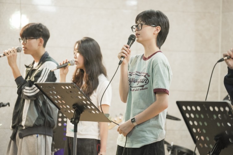 YTo1Mzp7czo4OiJGaWxlTmFtZSI7czo0MDoiYThmZGYzYTMtNTc0NS00YTc1LWE1YWUtMTAyZTg0MmJjMDlkLmpwZyI7czoxMjoiRmlsZURhdGVUaW1lIjtpOjE3NTM3NjYwODQ7czo4OiJGaWxlU2l6ZSI7aTo0MjU4NTI7czo4OiJGaWxlVHlwZSI7aToyO3M6ODoiTWltZVR5cGUiO3M6MTA6ImltYWdlL2pwZWciO3M6MTM6IlNlY3Rpb25zRm91bmQiO3M6MzA6IkFOWV9UQUcsIElGRDAsIFRIVU1CTkFJTCwgRVhJRiI7czo4OiJDT01QVVRFRCI7YTo4OntzOjQ6Imh0bWwiO3M6MjU6IndpZHRoPSIxMDYwIiBoZWlnaHQ9IjcwNyIiO3M6NjoiSGVpZ2h0IjtpOjcwNztzOjU6IldpZHRoIjtpOjEwNjA7czo3OiJJc0NvbG9yIjtpOjE7czoxNzoiQnl0ZU9yZGVyTW90b3JvbGEiO2k6MDtzOjE1OiJBcGVydHVyZUZOdW1iZXIiO3M6NToiZi80LjAiO3M6MTg6IlRodW1ibmFpbC5GaWxlVHlwZSI7aToyO3M6MTg6IlRodW1ibmFpbC5NaW1lVHlwZSI7czoxMDoiaW1hZ2UvanBlZyI7fXM6NDoiTWFrZSI7czo0OiJTT05ZIjtzOjU6Ik1vZGVsIjtzOjg6IklMTUUtRlgzIjtzOjExOiJYUmVzb2x1dGlvbiI7czo1OiIyNDAvMSI7czoxMToiWVJlc29sdXRpb24iO3M6NToiMjQwLzEiO3M6MTQ6IlJlc29sdXRpb25Vbml0IjtpOjI7czo4OiJTb2Z0d2FyZSI7czo1MDoiQWRvYmUgUGhvdG9zaG9wIExpZ2h0cm9vbSBDbGFzc2ljIDE0LjQgKE1hY2ludG9zaCkiO3M6ODoiRGF0ZVRpbWUiO3M6MTk6IjIwMjU6MDc6MjkgMTQ6MTQ6MjQiO3M6MTY6IkV4aWZfSUZEX1BvaW50ZXIiO2k6MjE0O3M6OToiVEhVTUJOQUlMIjthOjY6e3M6MTE6IkNvbXByZXNzaW9uIjtpOjY7czoxMToiWFJlc29sdXRpb24iO3M6NDoiNzIvMSI7czoxMToiWVJlc29sdXRpb24iO3M6NDoiNzIvMSI7czoxNDoiUmVzb2x1dGlvblVuaXQiO2k6MjtzOjIxOiJKUEVHSW50ZXJjaGFuZ2VGb3JtYXQiO2k6OTQ4O3M6Mjc6IkpQRUdJbnRlcmNoYW5nZUZvcm1hdExlbmd0aCI7aToxNDE1MDt9czoxMjoiRXhwb3N1cmVUaW1lIjtzOjU6IjEvMjAwIjtzOjc6IkZOdW1iZXIiO3M6MzoiNC8xIjtzOjE1OiJFeHBvc3VyZVByb2dyYW0iO2k6MjtzOjE1OiJJU09TcGVlZFJhdGluZ3MiO2k6MTI1MDtzOjE5OiJVbmRlZmluZWRUYWc6MHg4ODMwIjtpOjI7czoxOToiVW5kZWZpbmVkVGFnOjB4ODgzMiI7aToxMjUwO3M6MTE6IkV4aWZWZXJzaW9uIjtzOjQ6IjAyMzIiO3M6MTY6IkRhdGVUaW1lT3JpZ2luYWwiO3M6MTk6IjIwMjU6MDc6MjcgMTA6MTk6MzAiO3M6MTc6IkRhdGVUaW1lRGlnaXRpemVkIjtzOjE5OiIyMDI1OjA3OjI3IDEwOjE5OjMwIjtzOjE5OiJVbmRlZmluZWRUYWc6MHg5MDEwIjtzOjY6IiswOTowMCI7czoxOToiVW5kZWZpbmVkVGFnOjB4OTAxMSI7czo2OiIrMDk6MDAiO3M6MTk6IlVuZGVmaW5lZFRhZzoweDkwMTIiO3M6NjoiKzA5OjAwIjtzOjE3OiJTaHV0dGVyU3BlZWRWYWx1ZSI7czoxNToiNzY0Mzg1Ni8xMDAwMDAwIjtzOjEzOiJBcGVydHVyZVZhbHVlIjtzOjM6IjQvMSI7czoxNToiQnJpZ2h0bmVzc1ZhbHVlIjtzOjk6IjkwNjQvMjU2MCI7czoxNzoiRXhwb3N1cmVCaWFzVmFsdWUiO3M6NDoiMC8xMCI7czoxNjoiTWF4QXBlcnR1cmVWYWx1ZSI7czo4OiIxMDI0LzI1NiI7czoxMjoiTWV0ZXJpbmdNb2RlIjtpOjU7czoxMToiTGlnaHRTb3VyY2UiO2k6MDtzOjU6IkZsYXNoIjtpOjE2O3M6MTE6IkZvY2FsTGVuZ3RoIjtzOjc6IjE5MjAvMTAiO3M6MTg6IlN1YlNlY1RpbWVPcmlnaW5hbCI7czozOiIxMzEiO3M6MTk6IlN1YlNlY1RpbWVEaWdpdGl6ZWQiO3M6MzoiMTMxIjtzOjEwOiJDb2xvclNwYWNlIjtpOjY1NTM1O3M6MTA6IkZpbGVTb3VyY2UiO3M6MToiAyI7czo5OiJTY2VuZVR5cGUiO3M6MToiASI7czoxNDoiQ3VzdG9tUmVuZGVyZWQiO2k6MDtzOjEyOiJFeHBvc3VyZU1vZGUiO2k6MDtzOjEyOiJXaGl0ZUJhbGFuY2UiO2k6MTtzOjE2OiJEaWdpdGFsWm9vbVJhdGlvIjtzOjU6IjE2LzE2IjtzOjIxOiJGb2NhbExlbmd0aEluMzVtbUZpbG0iO2k6MTkyO3M6MTY6IlNjZW5lQ2FwdHVyZVR5cGUiO2k6MDtzOjg6IkNvbnRyYXN0IjtpOjA7czoxMDoiU2F0dXJhdGlvbiI7aTowO3M6OToiU2hhcnBuZXNzIjtpOjA7czoxOToiVW5kZWZpbmVkVGFnOjB4QTQzMiI7YTo0OntpOjA7czo2OiI3MDAvMTAiO2k6MTtzOjc6IjIwMDAvMTAiO2k6MjtzOjU6IjQwLzEwIjtpOjM7czo1OiI0MC8xMCI7fXM6MTk6IlVuZGVmaW5lZFRhZzoweEE0MzQiO3M6MjA6IkZFIDcwLTIwMG1tIEY0IEcgT1NTIjt9