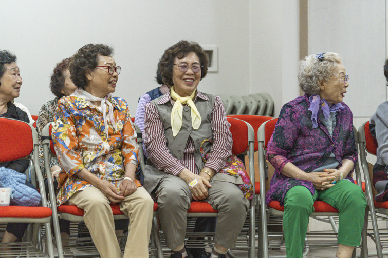 YTo1ODp7czo4OiJGaWxlTmFtZSI7czo0MDoiYTk2MTU1MTAtNDVkOS00YzU2LTgyMWUtY2E1MTJkMjI3YzU4LmpwZyI7czoxMjoiRmlsZURhdGVUaW1lIjtpOjE3NDg1ODU0ODQ7czo4OiJGaWxlU2l6ZSI7aTozMDM4NDAyO3M6ODoiRmlsZVR5cGUiO2k6MjtzOjg6Ik1pbWVUeXBlIjtzOjEwOiJpbWFnZS9qcGVnIjtzOjEzOiJTZWN0aW9uc0ZvdW5kIjtzOjMwOiJBTllfVEFHLCBJRkQwLCBUSFVNQk5BSUwsIEVYSUYiO3M6ODoiQ09NUFVURUQiO2E6OTp7czo0OiJodG1sIjtzOjI2OiJ3aWR0aD0iMTc0NCIgaGVpZ2h0PSIxMTYzIiI7czo2OiJIZWlnaHQiO2k6MTE2MztzOjU6IldpZHRoIjtpOjE3NDQ7czo3OiJJc0NvbG9yIjtpOjE7czoxNzoiQnl0ZU9yZGVyTW90b3JvbGEiO2k6MDtzOjE1OiJBcGVydHVyZUZOdW1iZXIiO3M6NToiZi80LjAiO3M6OToiQ29weXJpZ2h0IjtzOjQ6IllBQkMiO3M6MTg6IlRodW1ibmFpbC5GaWxlVHlwZSI7aToyO3M6MTg6IlRodW1ibmFpbC5NaW1lVHlwZSI7czoxMDoiaW1hZ2UvanBlZyI7fXM6NDoiTWFrZSI7czo0OiJTT05ZIjtzOjU6Ik1vZGVsIjtzOjg6IklMQ0UtN000IjtzOjExOiJYUmVzb2x1dGlvbiI7czo1OiIyNDAvMSI7czoxMToiWVJlc29sdXRpb24iO3M6NToiMjQwLzEiO3M6MTQ6IlJlc29sdXRpb25Vbml0IjtpOjI7czo4OiJTb2Z0d2FyZSI7czo1MjoiQWRvYmUgUGhvdG9zaG9wIExpZ2h0cm9vbSBDbGFzc2ljIDE0LjMuMSAoTWFjaW50b3NoKSI7czo4OiJEYXRlVGltZSI7czoxOToiMjAyNTowNTozMCAxNTowODozMyI7czo2OiJBcnRpc3QiO3M6NzoiWUFCQ19TRyI7czo5OiJDb3B5cmlnaHQiO3M6NDoiWUFCQyI7czoxNjoiRXhpZl9JRkRfUG9pbnRlciI7aToyNTQ7czo5OiJUSFVNQk5BSUwiO2E6Njp7czoxMToiQ29tcHJlc3Npb24iO2k6NjtzOjExOiJYUmVzb2x1dGlvbiI7czo0OiI3Mi8xIjtzOjExOiJZUmVzb2x1dGlvbiI7czo0OiI3Mi8xIjtzOjE0OiJSZXNvbHV0aW9uVW5pdCI7aToyO3M6MjE6IkpQRUdJbnRlcmNoYW5nZUZvcm1hdCI7aToxMDQwO3M6Mjc6IkpQRUdJbnRlcmNoYW5nZUZvcm1hdExlbmd0aCI7aToxODE2MTt9czoxMjoiRXhwb3N1cmVUaW1lIjtzOjU6IjEvMzIwIjtzOjc6IkZOdW1iZXIiO3M6MzoiNC8xIjtzOjE1OiJFeHBvc3VyZVByb2dyYW0iO2k6MTtzOjE1OiJJU09TcGVlZFJhdGluZ3MiO2k6MTAwMDtzOjE5OiJVbmRlZmluZWRUYWc6MHg4ODMwIjtpOjI7czoxOToiVW5kZWZpbmVkVGFnOjB4ODgzMiI7aToxMDAwO3M6MTE6IkV4aWZWZXJzaW9uIjtzOjQ6IjAyMzIiO3M6MTY6IkRhdGVUaW1lT3JpZ2luYWwiO3M6MTk6IjIwMjU6MDU6MzAgMTE6MTg6NDQiO3M6MTc6IkRhdGVUaW1lRGlnaXRpemVkIjtzOjE5OiIyMDI1OjA1OjMwIDExOjE4OjQ0IjtzOjE5OiJVbmRlZmluZWRUYWc6MHg5MDEwIjtzOjY6IiswOTowMCI7czoxOToiVW5kZWZpbmVkVGFnOjB4OTAxMSI7czo2OiIrMDk6MDAiO3M6MTk6IlVuZGVmaW5lZFRhZzoweDkwMTIiO3M6NjoiKzA5OjAwIjtzOjE3OiJTaHV0dGVyU3BlZWRWYWx1ZSI7czoxNToiODMyMTkyOC8xMDAwMDAwIjtzOjEzOiJBcGVydHVyZVZhbHVlIjtzOjM6IjQvMSI7czoxNToiQnJpZ2h0bmVzc1ZhbHVlIjtzOjk6IjUxNDQvMjU2MCI7czoxNzoiRXhwb3N1cmVCaWFzVmFsdWUiO3M6NDoiMC8xMCI7czoxNjoiTWF4QXBlcnR1cmVWYWx1ZSI7czo4OiIxMDI0LzI1NiI7czoxMjoiTWV0ZXJpbmdNb2RlIjtpOjU7czoxMToiTGlnaHRTb3VyY2UiO2k6MDtzOjU6IkZsYXNoIjtpOjE2O3M6MTE6IkZvY2FsTGVuZ3RoIjtzOjY6Ijg5MC8xMCI7czoxODoiU3ViU2VjVGltZU9yaWdpbmFsIjtzOjM6IjgxMiI7czoxOToiU3ViU2VjVGltZURpZ2l0aXplZCI7czozOiI4MTIiO3M6MTA6IkNvbG9yU3BhY2UiO2k6NjU1MzU7czoyMToiRm9jYWxQbGFuZVhSZXNvbHV0aW9uIjtzOjE0OiI2NDQ0OTMzOS8zMjc2OCI7czoyMToiRm9jYWxQbGFuZVlSZXNvbHV0aW9uIjtzOjE0OiI2NDQ0OTMzOS8zMjc2OCI7czoyNDoiRm9jYWxQbGFuZVJlc29sdXRpb25Vbml0IjtpOjM7czoxMDoiRmlsZVNvdXJjZSI7czoxOiIDIjtzOjk6IlNjZW5lVHlwZSI7czoxOiIBIjtzOjE0OiJDdXN0b21SZW5kZXJlZCI7aTowO3M6MTI6IkV4cG9zdXJlTW9kZSI7aToxO3M6MTI6IldoaXRlQmFsYW5jZSI7aToxO3M6MTY6IkRpZ2l0YWxab29tUmF0aW8iO3M6NToiMTYvMTYiO3M6MjE6IkZvY2FsTGVuZ3RoSW4zNW1tRmlsbSI7aTo4OTtzOjE2OiJTY2VuZUNhcHR1cmVUeXBlIjtpOjA7czo4OiJDb250cmFzdCI7aTowO3M6MTA6IlNhdHVyYXRpb24iO2k6MDtzOjk6IlNoYXJwbmVzcyI7aTowO3M6MTk6IlVuZGVmaW5lZFRhZzoweEE0MzIiO2E6NDp7aTowO3M6NjoiNzAwLzEwIjtpOjE7czo3OiIyMDAwLzEwIjtpOjI7czo1OiI0MC8xMCI7aTozO3M6NToiNDAvMTAiO31zOjE5OiJVbmRlZmluZWRUYWc6MHhBNDM0IjtzOjIwOiJGRSA3MC0yMDBtbSBGNCBHIE9TUyI7fQ==