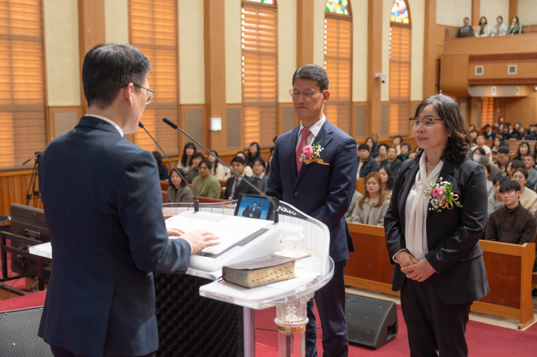 YTo1ODp7czo4OiJGaWxlTmFtZSI7czo0MDoiYWQzZGQ5Y2MtNTZiYy00MzliLWI3ZTItNjdhZWJkNTBiNjhiLmpwZyI7czoxMjoiRmlsZURhdGVUaW1lIjtpOjE3NzM3MjYzOTU7czo4OiJGaWxlU2l6ZSI7aToyNDAxODQ1O3M6ODoiRmlsZVR5cGUiO2k6MjtzOjg6Ik1pbWVUeXBlIjtzOjEwOiJpbWFnZS9qcGVnIjtzOjEzOiJTZWN0aW9uc0ZvdW5kIjtzOjMwOiJBTllfVEFHLCBJRkQwLCBUSFVNQk5BSUwsIEVYSUYiO3M6ODoiQ09NUFVURUQiO2E6OTp7czo0OiJodG1sIjtzOjI2OiJ3aWR0aD0iMjM5NCIgaGVpZ2h0PSIxNTk2IiI7czo2OiJIZWlnaHQiO2k6MTU5NjtzOjU6IldpZHRoIjtpOjIzOTQ7czo3OiJJc0NvbG9yIjtpOjE7czoxNzoiQnl0ZU9yZGVyTW90b3JvbGEiO2k6MDtzOjE1OiJBcGVydHVyZUZOdW1iZXIiO3M6NToiZi8zLjUiO3M6OToiQ29weXJpZ2h0IjtzOjQ6IllBQkMiO3M6MTg6IlRodW1ibmFpbC5GaWxlVHlwZSI7aToyO3M6MTg6IlRodW1ibmFpbC5NaW1lVHlwZSI7czoxMDoiaW1hZ2UvanBlZyI7fXM6NDoiTWFrZSI7czo0OiJTT05ZIjtzOjU6Ik1vZGVsIjtzOjg6IklMQ0UtN000IjtzOjExOiJYUmVzb2x1dGlvbiI7czo1OiIyNDAvMSI7czoxMToiWVJlc29sdXRpb24iO3M6NToiMjQwLzEiO3M6MTQ6IlJlc29sdXRpb25Vbml0IjtpOjI7czo4OiJTb2Z0d2FyZSI7czo1MDoiQWRvYmUgUGhvdG9zaG9wIExpZ2h0cm9vbSBDbGFzc2ljIDE1LjIgKE1hY2ludG9zaCkiO3M6ODoiRGF0ZVRpbWUiO3M6MTk6IjIwMjY6MDM6MTcgMTM6Mzg6NDIiO3M6NjoiQXJ0aXN0IjtzOjc6IllBQkNfU0ciO3M6OToiQ29weXJpZ2h0IjtzOjQ6IllBQkMiO3M6MTY6IkV4aWZfSUZEX1BvaW50ZXIiO2k6MjUyO3M6OToiVEhVTUJOQUlMIjthOjY6e3M6MTE6IkNvbXByZXNzaW9uIjtpOjY7czoxMToiWFJlc29sdXRpb24iO3M6NDoiNzIvMSI7czoxMToiWVJlc29sdXRpb24iO3M6NDoiNzIvMSI7czoxNDoiUmVzb2x1dGlvblVuaXQiO2k6MjtzOjIxOiJKUEVHSW50ZXJjaGFuZ2VGb3JtYXQiO2k6MTAzODtzOjI3OiJKUEVHSW50ZXJjaGFuZ2VGb3JtYXRMZW5ndGgiO2k6MTY4MDI7fXM6MTI6IkV4cG9zdXJlVGltZSI7czo1OiIxLzEwMCI7czo3OiJGTnVtYmVyIjtzOjU6IjM1LzEwIjtzOjE1OiJFeHBvc3VyZVByb2dyYW0iO2k6MTtzOjE1OiJJU09TcGVlZFJhdGluZ3MiO2k6MTYwO3M6MTk6IlVuZGVmaW5lZFRhZzoweDg4MzAiO2k6MjtzOjE5OiJVbmRlZmluZWRUYWc6MHg4ODMyIjtpOjE2MDtzOjExOiJFeGlmVmVyc2lvbiI7czo0OiIwMjMyIjtzOjE2OiJEYXRlVGltZU9yaWdpbmFsIjtzOjE5OiIyMDI2OjAzOjE1IDE0OjM3OjA2IjtzOjE3OiJEYXRlVGltZURpZ2l0aXplZCI7czoxOToiMjAyNjowMzoxNSAxNDozNzowNiI7czoxOToiVW5kZWZpbmVkVGFnOjB4OTAxMCI7czo2OiIrMDk6MDAiO3M6MTk6IlVuZGVmaW5lZFRhZzoweDkwMTEiO3M6NjoiKzA5OjAwIjtzOjE5OiJVbmRlZmluZWRUYWc6MHg5MDEyIjtzOjY6IiswOTowMCI7czoxNzoiU2h1dHRlclNwZWVkVmFsdWUiO3M6MTU6IjY2NDM4NTYvMTAwMDAwMCI7czoxMzoiQXBlcnR1cmVWYWx1ZSI7czoxMzoiMzYxNDcxLzEwMDAwMCI7czoxNToiQnJpZ2h0bmVzc1ZhbHVlIjtzOjk6IjQ3NzQvMjU2MCI7czoxNzoiRXhwb3N1cmVCaWFzVmFsdWUiO3M6NDoiMC8xMCI7czoxNjoiTWF4QXBlcnR1cmVWYWx1ZSI7czo3OiI3NjAvMjU2IjtzOjEyOiJNZXRlcmluZ01vZGUiO2k6NTtzOjExOiJMaWdodFNvdXJjZSI7aTowO3M6NToiRmxhc2giO2k6MTM7czoxMToiRm9jYWxMZW5ndGgiO3M6NjoiNDUwLzEwIjtzOjE4OiJTdWJTZWNUaW1lT3JpZ2luYWwiO3M6MzoiMjk2IjtzOjE5OiJTdWJTZWNUaW1lRGlnaXRpemVkIjtzOjM6IjI5NiI7czoxMDoiQ29sb3JTcGFjZSI7aToxO3M6MjE6IkZvY2FsUGxhbmVYUmVzb2x1dGlvbiI7czoxNDoiNjQ0NDkzMzkvMzI3NjgiO3M6MjE6IkZvY2FsUGxhbmVZUmVzb2x1dGlvbiI7czoxNDoiNjQ0NDkzMzkvMzI3NjgiO3M6MjQ6IkZvY2FsUGxhbmVSZXNvbHV0aW9uVW5pdCI7aTozO3M6MTA6IkZpbGVTb3VyY2UiO3M6MToiAyI7czo5OiJTY2VuZVR5cGUiO3M6MToiASI7czoxNDoiQ3VzdG9tUmVuZGVyZWQiO2k6MDtzOjEyOiJFeHBvc3VyZU1vZGUiO2k6MTtzOjEyOiJXaGl0ZUJhbGFuY2UiO2k6MDtzOjE2OiJEaWdpdGFsWm9vbVJhdGlvIjtzOjU6IjE2LzE2IjtzOjIxOiJGb2NhbExlbmd0aEluMzVtbUZpbG0iO2k6NDU7czoxNjoiU2NlbmVDYXB0dXJlVHlwZSI7aTowO3M6ODoiQ29udHJhc3QiO2k6MDtzOjEwOiJTYXR1cmF0aW9uIjtpOjA7czo5OiJTaGFycG5lc3MiO2k6MDtzOjE5OiJVbmRlZmluZWRUYWc6MHhBNDMyIjthOjQ6e2k6MDtzOjY6IjI0MC8xMCI7aToxO3M6NjoiNzAwLzEwIjtpOjI7czo1OiIyOC8xMCI7aTozO3M6NToiMjgvMTAiO31zOjE5OiJVbmRlZmluZWRUYWc6MHhBNDM0IjtzOjIxOiJGRSAyNC03MG1tIEYyLjggR00gSUkiO30=