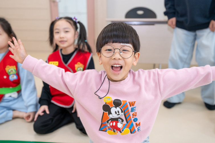 YTo1ODp7czo4OiJGaWxlTmFtZSI7czo0MDoiYjA0MGY4ZmUtOTY5MS00ZTU0LTlhZmUtZmI1MjY2NTNlNmYyLmpwZyI7czoxMjoiRmlsZURhdGVUaW1lIjtpOjE3NzM3MjI2NDI7czo4OiJGaWxlU2l6ZSI7aToxODY2MjE0O3M6ODoiRmlsZVR5cGUiO2k6MjtzOjg6Ik1pbWVUeXBlIjtzOjEwOiJpbWFnZS9qcGVnIjtzOjEzOiJTZWN0aW9uc0ZvdW5kIjtzOjMwOiJBTllfVEFHLCBJRkQwLCBUSFVNQk5BSUwsIEVYSUYiO3M6ODoiQ09NUFVURUQiO2E6OTp7czo0OiJodG1sIjtzOjI2OiJ3aWR0aD0iMjQ1MyIgaGVpZ2h0PSIxNjM1IiI7czo2OiJIZWlnaHQiO2k6MTYzNTtzOjU6IldpZHRoIjtpOjI0NTM7czo3OiJJc0NvbG9yIjtpOjE7czoxNzoiQnl0ZU9yZGVyTW90b3JvbGEiO2k6MDtzOjE1OiJBcGVydHVyZUZOdW1iZXIiO3M6NToiZi8yLjgiO3M6OToiQ29weXJpZ2h0IjtzOjQ6IllBQkMiO3M6MTg6IlRodW1ibmFpbC5GaWxlVHlwZSI7aToyO3M6MTg6IlRodW1ibmFpbC5NaW1lVHlwZSI7czoxMDoiaW1hZ2UvanBlZyI7fXM6NDoiTWFrZSI7czo0OiJTT05ZIjtzOjU6Ik1vZGVsIjtzOjg6IklMQ0UtN000IjtzOjExOiJYUmVzb2x1dGlvbiI7czo1OiIyNDAvMSI7czoxMToiWVJlc29sdXRpb24iO3M6NToiMjQwLzEiO3M6MTQ6IlJlc29sdXRpb25Vbml0IjtpOjI7czo4OiJTb2Z0d2FyZSI7czo1MDoiQWRvYmUgUGhvdG9zaG9wIExpZ2h0cm9vbSBDbGFzc2ljIDE1LjIgKE1hY2ludG9zaCkiO3M6ODoiRGF0ZVRpbWUiO3M6MTk6IjIwMjY6MDM6MTcgMTE6MDc6MjciO3M6NjoiQXJ0aXN0IjtzOjc6IllBQkNfU0ciO3M6OToiQ29weXJpZ2h0IjtzOjQ6IllBQkMiO3M6MTY6IkV4aWZfSUZEX1BvaW50ZXIiO2k6MjUyO3M6OToiVEhVTUJOQUlMIjthOjY6e3M6MTE6IkNvbXByZXNzaW9uIjtpOjY7czoxMToiWFJlc29sdXRpb24iO3M6NDoiNzIvMSI7czoxMToiWVJlc29sdXRpb24iO3M6NDoiNzIvMSI7czoxNDoiUmVzb2x1dGlvblVuaXQiO2k6MjtzOjIxOiJKUEVHSW50ZXJjaGFuZ2VGb3JtYXQiO2k6MTAzODtzOjI3OiJKUEVHSW50ZXJjaGFuZ2VGb3JtYXRMZW5ndGgiO2k6MTQ0Njk7fXM6MTI6IkV4cG9zdXJlVGltZSI7czo1OiIxLzE2MCI7czo3OiJGTnVtYmVyIjtzOjU6IjI4LzEwIjtzOjE1OiJFeHBvc3VyZVByb2dyYW0iO2k6MTtzOjE1OiJJU09TcGVlZFJhdGluZ3MiO2k6MjUwO3M6MTk6IlVuZGVmaW5lZFRhZzoweDg4MzAiO2k6MjtzOjE5OiJVbmRlZmluZWRUYWc6MHg4ODMyIjtpOjI1MDtzOjExOiJFeGlmVmVyc2lvbiI7czo0OiIwMjMyIjtzOjE2OiJEYXRlVGltZU9yaWdpbmFsIjtzOjE5OiIyMDI2OjAzOjE0IDEwOjI3OjM3IjtzOjE3OiJEYXRlVGltZURpZ2l0aXplZCI7czoxOToiMjAyNjowMzoxNCAxMDoyNzozNyI7czoxOToiVW5kZWZpbmVkVGFnOjB4OTAxMCI7czo2OiIrMDk6MDAiO3M6MTk6IlVuZGVmaW5lZFRhZzoweDkwMTEiO3M6NjoiKzA5OjAwIjtzOjE5OiJVbmRlZmluZWRUYWc6MHg5MDEyIjtzOjY6IiswOTowMCI7czoxNzoiU2h1dHRlclNwZWVkVmFsdWUiO3M6MTU6IjczMjE5MjgvMTAwMDAwMCI7czoxMzoiQXBlcnR1cmVWYWx1ZSI7czoxNToiMjk3MDg1NC8xMDAwMDAwIjtzOjE1OiJCcmlnaHRuZXNzVmFsdWUiO3M6OToiODc4NC8yNTYwIjtzOjE3OiJFeHBvc3VyZUJpYXNWYWx1ZSI7czo0OiIwLzEwIjtzOjE2OiJNYXhBcGVydHVyZVZhbHVlIjtzOjc6Ijc2MC8yNTYiO3M6MTI6Ik1ldGVyaW5nTW9kZSI7aTo1O3M6MTE6IkxpZ2h0U291cmNlIjtpOjA7czo1OiJGbGFzaCI7aToxMztzOjExOiJGb2NhbExlbmd0aCI7czo2OiIzNTAvMTAiO3M6MTg6IlN1YlNlY1RpbWVPcmlnaW5hbCI7czozOiIwMjMiO3M6MTk6IlN1YlNlY1RpbWVEaWdpdGl6ZWQiO3M6MzoiMDIzIjtzOjEwOiJDb2xvclNwYWNlIjtpOjE7czoyMToiRm9jYWxQbGFuZVhSZXNvbHV0aW9uIjtzOjE0OiI2NDQ0OTMzOS8zMjc2OCI7czoyMToiRm9jYWxQbGFuZVlSZXNvbHV0aW9uIjtzOjE0OiI2NDQ0OTMzOS8zMjc2OCI7czoyNDoiRm9jYWxQbGFuZVJlc29sdXRpb25Vbml0IjtpOjM7czoxMDoiRmlsZVNvdXJjZSI7czoxOiIDIjtzOjk6IlNjZW5lVHlwZSI7czoxOiIBIjtzOjE0OiJDdXN0b21SZW5kZXJlZCI7aTowO3M6MTI6IkV4cG9zdXJlTW9kZSI7aToxO3M6MTI6IldoaXRlQmFsYW5jZSI7aTowO3M6MTY6IkRpZ2l0YWxab29tUmF0aW8iO3M6NToiMTYvMTYiO3M6MjE6IkZvY2FsTGVuZ3RoSW4zNW1tRmlsbSI7aTozNTtzOjE2OiJTY2VuZUNhcHR1cmVUeXBlIjtpOjA7czo4OiJDb250cmFzdCI7aTowO3M6MTA6IlNhdHVyYXRpb24iO2k6MDtzOjk6IlNoYXJwbmVzcyI7aTowO3M6MTk6IlVuZGVmaW5lZFRhZzoweEE0MzIiO2E6NDp7aTowO3M6NjoiMTYwLzEwIjtpOjE7czo2OiIzNTAvMTAiO2k6MjtzOjU6IjI4LzEwIjtpOjM7czo1OiIyOC8xMCI7fXM6MTk6IlVuZGVmaW5lZFRhZzoweEE0MzQiO3M6MjE6IkZFIDE2LTM1bW0gRjIuOCBHTSBJSSI7fQ==