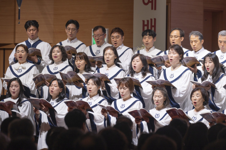 YTo1ODp7czo4OiJGaWxlTmFtZSI7czo0MDoiYjE0OTgxM2QtY2YzYi00NjIyLTljNDQtY2MzNDZiMzg3MDk2LmpwZyI7czoxMjoiRmlsZURhdGVUaW1lIjtpOjE3NzU2MTUxOTU7czo4OiJGaWxlU2l6ZSI7aToyMzk3OTc5O3M6ODoiRmlsZVR5cGUiO2k6MjtzOjg6Ik1pbWVUeXBlIjtzOjEwOiJpbWFnZS9qcGVnIjtzOjEzOiJTZWN0aW9uc0ZvdW5kIjtzOjMwOiJBTllfVEFHLCBJRkQwLCBUSFVNQk5BSUwsIEVYSUYiO3M6ODoiQ09NUFVURUQiO2E6OTp7czo0OiJodG1sIjtzOjI2OiJ3aWR0aD0iMjQ1MyIgaGVpZ2h0PSIxNjM1IiI7czo2OiJIZWlnaHQiO2k6MTYzNTtzOjU6IldpZHRoIjtpOjI0NTM7czo3OiJJc0NvbG9yIjtpOjE7czoxNzoiQnl0ZU9yZGVyTW90b3JvbGEiO2k6MDtzOjE1OiJBcGVydHVyZUZOdW1iZXIiO3M6NToiZi81LjAiO3M6OToiQ29weXJpZ2h0IjtzOjQ6IllBQkMiO3M6MTg6IlRodW1ibmFpbC5GaWxlVHlwZSI7aToyO3M6MTg6IlRodW1ibmFpbC5NaW1lVHlwZSI7czoxMDoiaW1hZ2UvanBlZyI7fXM6NDoiTWFrZSI7czo0OiJTT05ZIjtzOjU6Ik1vZGVsIjtzOjg6IklMQ0UtN000IjtzOjExOiJYUmVzb2x1dGlvbiI7czo1OiIyNDAvMSI7czoxMToiWVJlc29sdXRpb24iO3M6NToiMjQwLzEiO3M6MTQ6IlJlc29sdXRpb25Vbml0IjtpOjI7czo4OiJTb2Z0d2FyZSI7czo1MDoiQWRvYmUgUGhvdG9zaG9wIExpZ2h0cm9vbSBDbGFzc2ljIDE1LjIgKE1hY2ludG9zaCkiO3M6ODoiRGF0ZVRpbWUiO3M6MTk6IjIwMjY6MDQ6MDUgMTQ6NDM6NTMiO3M6NjoiQXJ0aXN0IjtzOjc6IllBQkNfU0ciO3M6OToiQ29weXJpZ2h0IjtzOjQ6IllBQkMiO3M6MTY6IkV4aWZfSUZEX1BvaW50ZXIiO2k6MjUyO3M6OToiVEhVTUJOQUlMIjthOjY6e3M6MTE6IkNvbXByZXNzaW9uIjtpOjY7czoxMToiWFJlc29sdXRpb24iO3M6NDoiNzIvMSI7czoxMToiWVJlc29sdXRpb24iO3M6NDoiNzIvMSI7czoxNDoiUmVzb2x1dGlvblVuaXQiO2k6MjtzOjIxOiJKUEVHSW50ZXJjaGFuZ2VGb3JtYXQiO2k6MTAzODtzOjI3OiJKUEVHSW50ZXJjaGFuZ2VGb3JtYXRMZW5ndGgiO2k6MTg1OTI7fXM6MTI6IkV4cG9zdXJlVGltZSI7czo0OiIxLzYwIjtzOjc6IkZOdW1iZXIiO3M6MzoiNS8xIjtzOjE1OiJFeHBvc3VyZVByb2dyYW0iO2k6MTtzOjE1OiJJU09TcGVlZFJhdGluZ3MiO2k6MjAwO3M6MTk6IlVuZGVmaW5lZFRhZzoweDg4MzAiO2k6MjtzOjE5OiJVbmRlZmluZWRUYWc6MHg4ODMyIjtpOjIwMDtzOjExOiJFeGlmVmVyc2lvbiI7czo0OiIwMjMyIjtzOjE2OiJEYXRlVGltZU9yaWdpbmFsIjtzOjE5OiIyMDI2OjA0OjA1IDEwOjA4OjI3IjtzOjE3OiJEYXRlVGltZURpZ2l0aXplZCI7czoxOToiMjAyNjowNDowNSAxMDowODoyNyI7czoxOToiVW5kZWZpbmVkVGFnOjB4OTAxMCI7czo2OiIrMDk6MDAiO3M6MTk6IlVuZGVmaW5lZFRhZzoweDkwMTEiO3M6NjoiKzA5OjAwIjtzOjE5OiJVbmRlZmluZWRUYWc6MHg5MDEyIjtzOjY6IiswOTowMCI7czoxNzoiU2h1dHRlclNwZWVkVmFsdWUiO3M6MTU6IjU5MDY4OTEvMTAwMDAwMCI7czoxMzoiQXBlcnR1cmVWYWx1ZSI7czoxNToiNDY0Mzg1Ni8xMDAwMDAwIjtzOjE1OiJCcmlnaHRuZXNzVmFsdWUiO3M6OToiNTA4NC8yNTYwIjtzOjE3OiJFeHBvc3VyZUJpYXNWYWx1ZSI7czo0OiIwLzEwIjtzOjE2OiJNYXhBcGVydHVyZVZhbHVlIjtzOjg6IjEwMjQvMjU2IjtzOjEyOiJNZXRlcmluZ01vZGUiO2k6NTtzOjExOiJMaWdodFNvdXJjZSI7aTowO3M6NToiRmxhc2giO2k6MTY7czoxMToiRm9jYWxMZW5ndGgiO3M6NzoiMTk3MC8xMCI7czoxODoiU3ViU2VjVGltZU9yaWdpbmFsIjtzOjM6IjI4MiI7czoxOToiU3ViU2VjVGltZURpZ2l0aXplZCI7czozOiIyODIiO3M6MTA6IkNvbG9yU3BhY2UiO2k6NjU1MzU7czoyMToiRm9jYWxQbGFuZVhSZXNvbHV0aW9uIjtzOjE0OiI2NDQ0OTMzOS8zMjc2OCI7czoyMToiRm9jYWxQbGFuZVlSZXNvbHV0aW9uIjtzOjE0OiI2NDQ0OTMzOS8zMjc2OCI7czoyNDoiRm9jYWxQbGFuZVJlc29sdXRpb25Vbml0IjtpOjM7czoxMDoiRmlsZVNvdXJjZSI7czoxOiIDIjtzOjk6IlNjZW5lVHlwZSI7czoxOiIBIjtzOjE0OiJDdXN0b21SZW5kZXJlZCI7aTowO3M6MTI6IkV4cG9zdXJlTW9kZSI7aToxO3M6MTI6IldoaXRlQmFsYW5jZSI7aTowO3M6MTY6IkRpZ2l0YWxab29tUmF0aW8iO3M6NToiMTYvMTYiO3M6MjE6IkZvY2FsTGVuZ3RoSW4zNW1tRmlsbSI7aToxOTc7czoxNjoiU2NlbmVDYXB0dXJlVHlwZSI7aTowO3M6ODoiQ29udHJhc3QiO2k6MDtzOjEwOiJTYXR1cmF0aW9uIjtpOjA7czo5OiJTaGFycG5lc3MiO2k6MDtzOjE5OiJVbmRlZmluZWRUYWc6MHhBNDMyIjthOjQ6e2k6MDtzOjY6IjcwMC8xMCI7aToxO3M6NzoiMjAwMC8xMCI7aToyO3M6NToiNDAvMTAiO2k6MztzOjU6IjQwLzEwIjt9czoxOToiVW5kZWZpbmVkVGFnOjB4QTQzNCI7czoyMDoiRkUgNzAtMjAwbW0gRjQgRyBPU1MiO30=