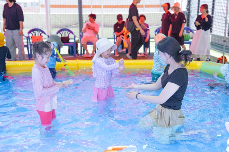 YTo1ODp7czo4OiJGaWxlTmFtZSI7czo0MDoiYjM4NDI3NTItNzU1YS00YjFjLWEzZTgtYmYwMjQ3NGVmNWRiLmpwZyI7czoxMjoiRmlsZURhdGVUaW1lIjtpOjE3NTM3NjUxMjI7czo4OiJGaWxlU2l6ZSI7aToxNzM1MzgwO3M6ODoiRmlsZVR5cGUiO2k6MjtzOjg6Ik1pbWVUeXBlIjtzOjEwOiJpbWFnZS9qcGVnIjtzOjEzOiJTZWN0aW9uc0ZvdW5kIjtzOjMwOiJBTllfVEFHLCBJRkQwLCBUSFVNQk5BSUwsIEVYSUYiO3M6ODoiQ09NUFVURUQiO2E6OTp7czo0OiJodG1sIjtzOjI2OiJ3aWR0aD0iMTc1MiIgaGVpZ2h0PSIxMTY4IiI7czo2OiJIZWlnaHQiO2k6MTE2ODtzOjU6IldpZHRoIjtpOjE3NTI7czo3OiJJc0NvbG9yIjtpOjE7czoxNzoiQnl0ZU9yZGVyTW90b3JvbGEiO2k6MDtzOjE1OiJBcGVydHVyZUZOdW1iZXIiO3M6NToiZi80LjAiO3M6OToiQ29weXJpZ2h0IjtzOjQ6IllBQkMiO3M6MTg6IlRodW1ibmFpbC5GaWxlVHlwZSI7aToyO3M6MTg6IlRodW1ibmFpbC5NaW1lVHlwZSI7czoxMDoiaW1hZ2UvanBlZyI7fXM6NDoiTWFrZSI7czo0OiJTT05ZIjtzOjU6Ik1vZGVsIjtzOjg6IklMQ0UtN000IjtzOjExOiJYUmVzb2x1dGlvbiI7czo1OiIyNDAvMSI7czoxMToiWVJlc29sdXRpb24iO3M6NToiMjQwLzEiO3M6MTQ6IlJlc29sdXRpb25Vbml0IjtpOjI7czo4OiJTb2Z0d2FyZSI7czo1MDoiQWRvYmUgUGhvdG9zaG9wIExpZ2h0cm9vbSBDbGFzc2ljIDE0LjQgKE1hY2ludG9zaCkiO3M6ODoiRGF0ZVRpbWUiO3M6MTk6IjIwMjU6MDc6MjkgMTM6NTc6NTEiO3M6NjoiQXJ0aXN0IjtzOjc6IllBQkNfU0ciO3M6OToiQ29weXJpZ2h0IjtzOjQ6IllBQkMiO3M6MTY6IkV4aWZfSUZEX1BvaW50ZXIiO2k6MjUyO3M6OToiVEhVTUJOQUlMIjthOjY6e3M6MTE6IkNvbXByZXNzaW9uIjtpOjY7czoxMToiWFJlc29sdXRpb24iO3M6NDoiNzIvMSI7czoxMToiWVJlc29sdXRpb24iO3M6NDoiNzIvMSI7czoxNDoiUmVzb2x1dGlvblVuaXQiO2k6MjtzOjIxOiJKUEVHSW50ZXJjaGFuZ2VGb3JtYXQiO2k6MTAzODtzOjI3OiJKUEVHSW50ZXJjaGFuZ2VGb3JtYXRMZW5ndGgiO2k6MjI1OTU7fXM6MTI6IkV4cG9zdXJlVGltZSI7czo1OiIxLzI1MCI7czo3OiJGTnVtYmVyIjtzOjM6IjQvMSI7czoxNToiRXhwb3N1cmVQcm9ncmFtIjtpOjE7czoxNToiSVNPU3BlZWRSYXRpbmdzIjtpOjUwO3M6MTk6IlVuZGVmaW5lZFRhZzoweDg4MzAiO2k6MjtzOjE5OiJVbmRlZmluZWRUYWc6MHg4ODMyIjtpOjUwO3M6MTE6IkV4aWZWZXJzaW9uIjtzOjQ6IjAyMzIiO3M6MTY6IkRhdGVUaW1lT3JpZ2luYWwiO3M6MTk6IjIwMjU6MDc6MjYgMTM6MTU6MDYiO3M6MTc6IkRhdGVUaW1lRGlnaXRpemVkIjtzOjE5OiIyMDI1OjA3OjI2IDEzOjE1OjA2IjtzOjE5OiJVbmRlZmluZWRUYWc6MHg5MDEwIjtzOjY6IiswOTowMCI7czoxOToiVW5kZWZpbmVkVGFnOjB4OTAxMSI7czo2OiIrMDk6MDAiO3M6MTk6IlVuZGVmaW5lZFRhZzoweDkwMTIiO3M6NjoiKzA5OjAwIjtzOjE3OiJTaHV0dGVyU3BlZWRWYWx1ZSI7czoxNToiNzk2NTc4NC8xMDAwMDAwIjtzOjEzOiJBcGVydHVyZVZhbHVlIjtzOjM6IjQvMSI7czoxNToiQnJpZ2h0bmVzc1ZhbHVlIjtzOjEwOiIyMTE5NC8yNTYwIjtzOjE3OiJFeHBvc3VyZUJpYXNWYWx1ZSI7czo0OiIwLzEwIjtzOjE2OiJNYXhBcGVydHVyZVZhbHVlIjtzOjc6Ijc2MC8yNTYiO3M6MTI6Ik1ldGVyaW5nTW9kZSI7aTo1O3M6MTE6IkxpZ2h0U291cmNlIjtpOjA7czo1OiJGbGFzaCI7aToxMztzOjExOiJGb2NhbExlbmd0aCI7czo2OiI0NzAvMTAiO3M6MTg6IlN1YlNlY1RpbWVPcmlnaW5hbCI7czozOiI5NzAiO3M6MTk6IlN1YlNlY1RpbWVEaWdpdGl6ZWQiO3M6MzoiOTcwIjtzOjEwOiJDb2xvclNwYWNlIjtpOjY1NTM1O3M6MjE6IkZvY2FsUGxhbmVYUmVzb2x1dGlvbiI7czoxNDoiNjQ0NDkzMzkvMzI3NjgiO3M6MjE6IkZvY2FsUGxhbmVZUmVzb2x1dGlvbiI7czoxNDoiNjQ0NDkzMzkvMzI3NjgiO3M6MjQ6IkZvY2FsUGxhbmVSZXNvbHV0aW9uVW5pdCI7aTozO3M6MTA6IkZpbGVTb3VyY2UiO3M6MToiAyI7czo5OiJTY2VuZVR5cGUiO3M6MToiASI7czoxNDoiQ3VzdG9tUmVuZGVyZWQiO2k6MDtzOjEyOiJFeHBvc3VyZU1vZGUiO2k6MTtzOjEyOiJXaGl0ZUJhbGFuY2UiO2k6MTtzOjE2OiJEaWdpdGFsWm9vbVJhdGlvIjtzOjU6IjE2LzE2IjtzOjIxOiJGb2NhbExlbmd0aEluMzVtbUZpbG0iO2k6NDc7czoxNjoiU2NlbmVDYXB0dXJlVHlwZSI7aTowO3M6ODoiQ29udHJhc3QiO2k6MDtzOjEwOiJTYXR1cmF0aW9uIjtpOjA7czo5OiJTaGFycG5lc3MiO2k6MDtzOjE5OiJVbmRlZmluZWRUYWc6MHhBNDMyIjthOjQ6e2k6MDtzOjY6IjI0MC8xMCI7aToxO3M6NjoiNzAwLzEwIjtpOjI7czo1OiIyOC8xMCI7aTozO3M6NToiMjgvMTAiO31zOjE5OiJVbmRlZmluZWRUYWc6MHhBNDM0IjtzOjIxOiJGRSAyNC03MG1tIEYyLjggR00gSUkiO30=