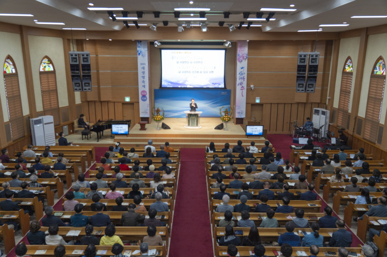 YTo1Nzp7czo4OiJGaWxlTmFtZSI7czo0MDoiYjViNGM2NjMtODEzOS00OTg0LWFkY2EtYmE4YWE4YzMzNjk5LmpwZyI7czoxMjoiRmlsZURhdGVUaW1lIjtpOjE2OTk0MDM2MjQ7czo4OiJGaWxlU2l6ZSI7aToxMTIxMzM1O3M6ODoiRmlsZVR5cGUiO2k6MjtzOjg6Ik1pbWVUeXBlIjtzOjEwOiJpbWFnZS9qcGVnIjtzOjEzOiJTZWN0aW9uc0ZvdW5kIjtzOjMwOiJBTllfVEFHLCBJRkQwLCBUSFVNQk5BSUwsIEVYSUYiO3M6ODoiQ09NUFVURUQiO2E6MTA6e3M6NDoiaHRtbCI7czoyNjoid2lkdGg9IjE3NTIiIGhlaWdodD0iMTE2OCIiO3M6NjoiSGVpZ2h0IjtpOjExNjg7czo1OiJXaWR0aCI7aToxNzUyO3M6NzoiSXNDb2xvciI7aToxO3M6MTc6IkJ5dGVPcmRlck1vdG9yb2xhIjtpOjA7czo4OiJDQ0RXaWR0aCI7czozOiI4bW0iO3M6MTU6IkFwZXJ0dXJlRk51bWJlciI7czo1OiJmLzQuMCI7czo5OiJDb3B5cmlnaHQiO3M6NDoiWUFCQyI7czoxODoiVGh1bWJuYWlsLkZpbGVUeXBlIjtpOjI7czoxODoiVGh1bWJuYWlsLk1pbWVUeXBlIjtzOjEwOiJpbWFnZS9qcGVnIjt9czo0OiJNYWtlIjtzOjQ6IlNPTlkiO3M6NToiTW9kZWwiO3M6ODoiSUxDRS03TTQiO3M6MTE6IlhSZXNvbHV0aW9uIjtzOjU6IjI0MC8xIjtzOjExOiJZUmVzb2x1dGlvbiI7czo1OiIyNDAvMSI7czoxNDoiUmVzb2x1dGlvblVuaXQiO2k6MjtzOjg6IlNvZnR3YXJlIjtzOjUyOiJBZG9iZSBQaG90b3Nob3AgTGlnaHRyb29tIENsYXNzaWMgMTMuMC4xIChNYWNpbnRvc2gpIjtzOjg6IkRhdGVUaW1lIjtzOjE5OiIyMDIzOjExOjA3IDE3OjA1OjIzIjtzOjY6IkFydGlzdCI7czo3OiJZQUJDX1NHIjtzOjE2OiJZQ2JDclBvc2l0aW9uaW5nIjtpOjI7czoxOToiUmVmZXJlbmNlQmxhY2tXaGl0ZSI7YTo2OntpOjA7czozOiIwLzEiO2k6MTtzOjU6IjI1NS8xIjtpOjI7czo1OiIxMjgvMSI7aTozO3M6NToiMjU1LzEiO2k6NDtzOjU6IjEyOC8xIjtpOjU7czo1OiIyNTUvMSI7fXM6OToiQ29weXJpZ2h0IjtzOjQ6IllBQkMiO3M6MTY6IkV4aWZfSUZEX1BvaW50ZXIiO2k6MzI2O3M6OToiVEhVTUJOQUlMIjthOjY6e3M6MTE6IkNvbXByZXNzaW9uIjtpOjY7czoxMToiWFJlc29sdXRpb24iO3M6NToiMjQwLzEiO3M6MTE6IllSZXNvbHV0aW9uIjtzOjU6IjI0MC8xIjtzOjE0OiJSZXNvbHV0aW9uVW5pdCI7aToyO3M6MjE6IkpQRUdJbnRlcmNoYW5nZUZvcm1hdCI7aTo5OTg7czoyNzoiSlBFR0ludGVyY2hhbmdlRm9ybWF0TGVuZ3RoIjtpOjIxNTU1O31zOjEyOiJFeHBvc3VyZVRpbWUiO3M6NDoiMS82MCI7czo3OiJGTnVtYmVyIjtzOjM6IjQvMSI7czoxNToiRXhwb3N1cmVQcm9ncmFtIjtpOjE7czoxNToiSVNPU3BlZWRSYXRpbmdzIjtpOjQwMDtzOjExOiJFeGlmVmVyc2lvbiI7czo0OiIwMjIxIjtzOjE2OiJEYXRlVGltZU9yaWdpbmFsIjtzOjE5OiIyMDIzOjExOjA1IDEwOjA2OjQ3IjtzOjE3OiJEYXRlVGltZURpZ2l0aXplZCI7czoxOToiMjAyMzoxMTowNSAxMDowNjo0NyI7czoyMzoiQ29tcG9uZW50c0NvbmZpZ3VyYXRpb24iO3M6NDoiAQIDACI7czoxNzoiU2h1dHRlclNwZWVkVmFsdWUiO3M6MTU6IjU5MDY4OTEvMTAwMDAwMCI7czoxMzoiQXBlcnR1cmVWYWx1ZSI7czozOiI0LzEiO3M6MTU6IkJyaWdodG5lc3NWYWx1ZSI7czo5OiI3Mzc0LzI1NjAiO3M6MTc6IkV4cG9zdXJlQmlhc1ZhbHVlIjtzOjQ6IjAvMTAiO3M6MTY6Ik1heEFwZXJ0dXJlVmFsdWUiO3M6ODoiMTAyNC8yNTYiO3M6MTI6Ik1ldGVyaW5nTW9kZSI7aTo1O3M6MTE6IkxpZ2h0U291cmNlIjtpOjA7czo1OiJGbGFzaCI7aToxNjtzOjExOiJGb2NhbExlbmd0aCI7czo2OiIyODAvMTAiO3M6MTg6IlN1YlNlY1RpbWVPcmlnaW5hbCI7czozOiI5MjIiO3M6MTk6IlN1YlNlY1RpbWVEaWdpdGl6ZWQiO3M6MzoiOTIyIjtzOjE1OiJGbGFzaFBpeFZlcnNpb24iO3M6NDoiMDEwMCI7czoxMDoiQ29sb3JTcGFjZSI7aTo2NTUzNTtzOjE0OiJFeGlmSW1hZ2VXaWR0aCI7aToxNzUyO3M6MTU6IkV4aWZJbWFnZUxlbmd0aCI7aToxMTY4O3M6MjE6IkZvY2FsUGxhbmVYUmVzb2x1dGlvbiI7czoxNDoiNjQ0NDkzMzkvMzI3NjgiO3M6MjE6IkZvY2FsUGxhbmVZUmVzb2x1dGlvbiI7czoxNDoiNjQ0NDkzMzkvMzI3NjgiO3M6MjQ6IkZvY2FsUGxhbmVSZXNvbHV0aW9uVW5pdCI7aTozO3M6MTA6IkZpbGVTb3VyY2UiO3M6MToiAyI7czo5OiJTY2VuZVR5cGUiO3M6MToiASI7czoxNDoiQ3VzdG9tUmVuZGVyZWQiO2k6MDtzOjEyOiJFeHBvc3VyZU1vZGUiO2k6MTtzOjEyOiJXaGl0ZUJhbGFuY2UiO2k6MTtzOjE2OiJEaWdpdGFsWm9vbVJhdGlvIjtzOjU6IjE2LzE2IjtzOjIxOiJGb2NhbExlbmd0aEluMzVtbUZpbG0iO2k6Mjg7czoxNjoiU2NlbmVDYXB0dXJlVHlwZSI7aTowO3M6ODoiQ29udHJhc3QiO2k6MDtzOjEwOiJTYXR1cmF0aW9uIjtpOjA7czo5OiJTaGFycG5lc3MiO2k6MDt9