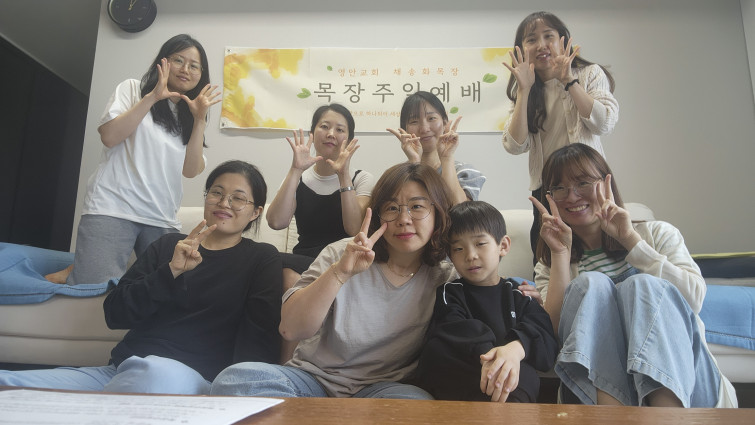 YTo0Mjp7czo4OiJGaWxlTmFtZSI7czo0MDoiYmZjOWNkNTMtOGVmMy00MjhlLTgyNTItZjg5MzhmZjM2NTMxLmpwZyI7czoxMjoiRmlsZURhdGVUaW1lIjtpOjE3NDgzMTI4MzQ7czo4OiJGaWxlU2l6ZSI7aToxOTMzNTYzO3M6ODoiRmlsZVR5cGUiO2k6MjtzOjg6Ik1pbWVUeXBlIjtzOjEwOiJpbWFnZS9qcGVnIjtzOjEzOiJTZWN0aW9uc0ZvdW5kIjtzOjMwOiJBTllfVEFHLCBJRkQwLCBUSFVNQk5BSUwsIEVYSUYiO3M6ODoiQ09NUFVURUQiO2E6ODp7czo0OiJodG1sIjtzOjI2OiJ3aWR0aD0iMjMwOSIgaGVpZ2h0PSIxMjk5IiI7czo2OiJIZWlnaHQiO2k6MTI5OTtzOjU6IldpZHRoIjtpOjIzMDk7czo3OiJJc0NvbG9yIjtpOjE7czoxNzoiQnl0ZU9yZGVyTW90b3JvbGEiO2k6MDtzOjE1OiJBcGVydHVyZUZOdW1iZXIiO3M6NToiZi8yLjIiO3M6MTg6IlRodW1ibmFpbC5GaWxlVHlwZSI7aToyO3M6MTg6IlRodW1ibmFpbC5NaW1lVHlwZSI7czoxMDoiaW1hZ2UvanBlZyI7fXM6NDoiTWFrZSI7czo3OiJzYW1zdW5nIjtzOjU6Ik1vZGVsIjtzOjg6IlNNLVM5MDhOIjtzOjExOiJYUmVzb2x1dGlvbiI7czo1OiIyNDAvMSI7czoxMToiWVJlc29sdXRpb24iO3M6NToiMjQwLzEiO3M6MTQ6IlJlc29sdXRpb25Vbml0IjtpOjI7czo4OiJTb2Z0d2FyZSI7czo1MjoiQWRvYmUgUGhvdG9zaG9wIExpZ2h0cm9vbSBDbGFzc2ljIDE0LjMuMSAoTWFjaW50b3NoKSI7czo4OiJEYXRlVGltZSI7czoxOToiMjAyNTowNToyNyAxMToyNjowMCI7czoxNjoiRXhpZl9JRkRfUG9pbnRlciI7aToyMTg7czo5OiJUSFVNQk5BSUwiO2E6Njp7czoxMToiQ29tcHJlc3Npb24iO2k6NjtzOjExOiJYUmVzb2x1dGlvbiI7czo0OiI3Mi8xIjtzOjExOiJZUmVzb2x1dGlvbiI7czo0OiI3Mi8xIjtzOjE0OiJSZXNvbHV0aW9uVW5pdCI7aToyO3M6MjE6IkpQRUdJbnRlcmNoYW5nZUZvcm1hdCI7aTo3OTY7czoyNzoiSlBFR0ludGVyY2hhbmdlRm9ybWF0TGVuZ3RoIjtpOjExNzk1O31zOjEyOiJFeHBvc3VyZVRpbWUiO3M6NToiMS8xMDAiO3M6NzoiRk51bWJlciI7czo1OiIyMi8xMCI7czoxNToiRXhwb3N1cmVQcm9ncmFtIjtpOjI7czoxNToiSVNPU3BlZWRSYXRpbmdzIjtpOjEyNTtzOjExOiJFeGlmVmVyc2lvbiI7czo0OiIwMjMxIjtzOjE2OiJEYXRlVGltZU9yaWdpbmFsIjtzOjE5OiIyMDI1OjA1OjI1IDEzOjAxOjI2IjtzOjE3OiJEYXRlVGltZURpZ2l0aXplZCI7czoxOToiMjAyNTowNToyNSAxMzowMToyNiI7czoxOToiVW5kZWZpbmVkVGFnOjB4OTAxMCI7czo2OiIrMDk6MDAiO3M6MTk6IlVuZGVmaW5lZFRhZzoweDkwMTEiO3M6NjoiKzA5OjAwIjtzOjE3OiJTaHV0dGVyU3BlZWRWYWx1ZSI7czoxNToiNjY0Mzg1Ni8xMDAwMDAwIjtzOjEzOiJBcGVydHVyZVZhbHVlIjtzOjE1OiIyMjc1MDA3LzEwMDAwMDAiO3M6MTU6IkJyaWdodG5lc3NWYWx1ZSI7czo3OiIzNDYvMTAwIjtzOjE3OiJFeHBvc3VyZUJpYXNWYWx1ZSI7czo1OiIwLzEwMCI7czoxNjoiTWF4QXBlcnR1cmVWYWx1ZSI7czo3OiIyMjcvMTAwIjtzOjEyOiJNZXRlcmluZ01vZGUiO2k6MjtzOjU6IkZsYXNoIjtpOjA7czoxMToiRm9jYWxMZW5ndGgiO3M6NzoiMzgwLzEwMCI7czoxODoiU3ViU2VjVGltZU9yaWdpbmFsIjtzOjM6Ijc5MiI7czoxOToiU3ViU2VjVGltZURpZ2l0aXplZCI7czozOiI3OTIiO3M6MTA6IkNvbG9yU3BhY2UiO2k6NjU1MzU7czoxMjoiRXhwb3N1cmVNb2RlIjtpOjA7czoxMjoiV2hpdGVCYWxhbmNlIjtpOjA7czoxNjoiRGlnaXRhbFpvb21SYXRpbyI7czo3OiIxMDAvMTAwIjtzOjIxOiJGb2NhbExlbmd0aEluMzVtbUZpbG0iO2k6MjU7czoxNjoiU2NlbmVDYXB0dXJlVHlwZSI7aTowO3M6MTk6IlVuZGVmaW5lZFRhZzoweEE0MzQiO3M6Mzc6IlNhbXN1bmcgR2FsYXh5IFMyMiBVbHRyYSBGcm9udCBDYW1lcmEiO30=