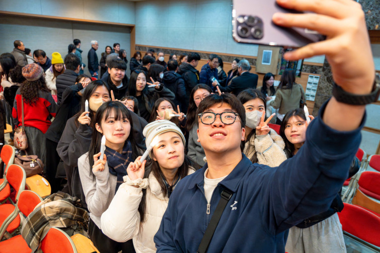 YTo1Njp7czo4OiJGaWxlTmFtZSI7czo0MDoiYzA5NDkzMzgtODZkZC00YzM4LTg2NWMtYzZlOGE1MTZlNzA5LmpwZyI7czoxMjoiRmlsZURhdGVUaW1lIjtpOjE3MDQyNTk3MjI7czo4OiJGaWxlU2l6ZSI7aToyNTQzOTQxO3M6ODoiRmlsZVR5cGUiO2k6MjtzOjg6Ik1pbWVUeXBlIjtzOjEwOiJpbWFnZS9qcGVnIjtzOjEzOiJTZWN0aW9uc0ZvdW5kIjtzOjMwOiJBTllfVEFHLCBJRkQwLCBUSFVNQk5BSUwsIEVYSUYiO3M6ODoiQ09NUFVURUQiO2E6ODp7czo0OiJodG1sIjtzOjI2OiJ3aWR0aD0iNzAwOCIgaGVpZ2h0PSI0NjcyIiI7czo2OiJIZWlnaHQiO2k6NDY3MjtzOjU6IldpZHRoIjtpOjcwMDg7czo3OiJJc0NvbG9yIjtpOjE7czoxNzoiQnl0ZU9yZGVyTW90b3JvbGEiO2k6MDtzOjE1OiJBcGVydHVyZUZOdW1iZXIiO3M6NToiZi80LjAiO3M6MTg6IlRodW1ibmFpbC5GaWxlVHlwZSI7aToyO3M6MTg6IlRodW1ibmFpbC5NaW1lVHlwZSI7czoxMDoiaW1hZ2UvanBlZyI7fXM6NDoiTWFrZSI7czo0OiJTT05ZIjtzOjU6Ik1vZGVsIjtzOjg6IklMQ0UtN000IjtzOjExOiJYUmVzb2x1dGlvbiI7czo1OiIyNDAvMSI7czoxMToiWVJlc29sdXRpb24iO3M6NToiMjQwLzEiO3M6MTQ6IlJlc29sdXRpb25Vbml0IjtpOjI7czo4OiJTb2Z0d2FyZSI7czo1MjoiQWRvYmUgUGhvdG9zaG9wIExpZ2h0cm9vbSBDbGFzc2ljIDEzLjAuMiAoTWFjaW50b3NoKSI7czo4OiJEYXRlVGltZSI7czoxOToiMjAyNDowMTowMyAxMDo0NDo1MSI7czoxNjoiRXhpZl9JRkRfUG9pbnRlciI7aToyMTY7czo5OiJUSFVNQk5BSUwiO2E6Njp7czoxMToiQ29tcHJlc3Npb24iO2k6NjtzOjExOiJYUmVzb2x1dGlvbiI7czo0OiI3Mi8xIjtzOjExOiJZUmVzb2x1dGlvbiI7czo0OiI3Mi8xIjtzOjE0OiJSZXNvbHV0aW9uVW5pdCI7aToyO3M6MjE6IkpQRUdJbnRlcmNoYW5nZUZvcm1hdCI7aToxMDAyO3M6Mjc6IkpQRUdJbnRlcmNoYW5nZUZvcm1hdExlbmd0aCI7aToyMTQzNjt9czoxMjoiRXhwb3N1cmVUaW1lIjtzOjU6IjEvMTAwIjtzOjc6IkZOdW1iZXIiO3M6MzoiNC8xIjtzOjE1OiJFeHBvc3VyZVByb2dyYW0iO2k6MTtzOjE1OiJJU09TcGVlZFJhdGluZ3MiO2k6MTYwMDtzOjE5OiJVbmRlZmluZWRUYWc6MHg4ODMwIjtpOjI7czoxOToiVW5kZWZpbmVkVGFnOjB4ODgzMiI7aToxNjAwO3M6MTE6IkV4aWZWZXJzaW9uIjtzOjQ6IjAyMzIiO3M6MTY6IkRhdGVUaW1lT3JpZ2luYWwiO3M6MTk6IjIwMjQ6MDE6MDEgMDA6MDc6MDQiO3M6MTc6IkRhdGVUaW1lRGlnaXRpemVkIjtzOjE5OiIyMDI0OjAxOjAxIDAwOjA3OjA0IjtzOjE5OiJVbmRlZmluZWRUYWc6MHg5MDEwIjtzOjY6IiswOTowMCI7czoxOToiVW5kZWZpbmVkVGFnOjB4OTAxMSI7czo2OiIrMDk6MDAiO3M6MTk6IlVuZGVmaW5lZFRhZzoweDkwMTIiO3M6NjoiKzA5OjAwIjtzOjE3OiJTaHV0dGVyU3BlZWRWYWx1ZSI7czoxNToiNjY0Mzg1Ni8xMDAwMDAwIjtzOjEzOiJBcGVydHVyZVZhbHVlIjtzOjM6IjQvMSI7czoxNToiQnJpZ2h0bmVzc1ZhbHVlIjtzOjg6IjU0NC8yNTYwIjtzOjE3OiJFeHBvc3VyZUJpYXNWYWx1ZSI7czo0OiIwLzEwIjtzOjE2OiJNYXhBcGVydHVyZVZhbHVlIjtzOjg6IjEwMjQvMjU2IjtzOjEyOiJNZXRlcmluZ01vZGUiO2k6NTtzOjExOiJMaWdodFNvdXJjZSI7aTowO3M6NToiRmxhc2giO2k6MTY7czoxMToiRm9jYWxMZW5ndGgiO3M6NjoiMjQwLzEwIjtzOjE4OiJTdWJTZWNUaW1lT3JpZ2luYWwiO3M6MzoiMTcxIjtzOjE5OiJTdWJTZWNUaW1lRGlnaXRpemVkIjtzOjM6IjE3MSI7czoxMDoiQ29sb3JTcGFjZSI7aToxO3M6MjE6IkZvY2FsUGxhbmVYUmVzb2x1dGlvbiI7czoxNDoiNjQ0NDkzMzkvMzI3NjgiO3M6MjE6IkZvY2FsUGxhbmVZUmVzb2x1dGlvbiI7czoxNDoiNjQ0NDkzMzkvMzI3NjgiO3M6MjQ6IkZvY2FsUGxhbmVSZXNvbHV0aW9uVW5pdCI7aTozO3M6MTA6IkZpbGVTb3VyY2UiO3M6MToiAyI7czo5OiJTY2VuZVR5cGUiO3M6MToiASI7czoxNDoiQ3VzdG9tUmVuZGVyZWQiO2k6MDtzOjEyOiJFeHBvc3VyZU1vZGUiO2k6MTtzOjEyOiJXaGl0ZUJhbGFuY2UiO2k6MTtzOjE2OiJEaWdpdGFsWm9vbVJhdGlvIjtzOjU6IjE2LzE2IjtzOjIxOiJGb2NhbExlbmd0aEluMzVtbUZpbG0iO2k6MjQ7czoxNjoiU2NlbmVDYXB0dXJlVHlwZSI7aTowO3M6ODoiQ29udHJhc3QiO2k6MDtzOjEwOiJTYXR1cmF0aW9uIjtpOjA7czo5OiJTaGFycG5lc3MiO2k6MDtzOjE5OiJVbmRlZmluZWRUYWc6MHhBNDMyIjthOjQ6e2k6MDtzOjY6IjI0MC8xMCI7aToxO3M6NzoiMTA1MC8xMCI7aToyO3M6NToiNDAvMTAiO2k6MztzOjU6IjQwLzEwIjt9czoxOToiVW5kZWZpbmVkVGFnOjB4QTQzNCI7czoyMDoiRkUgMjQtMTA1bW0gRjQgRyBPU1MiO30=