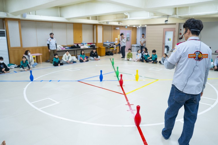 YTo1ODp7czo4OiJGaWxlTmFtZSI7czo0MDoiYzRmYjliOTktNGY1ZC00NTE2LWJlNjItYmFmMzY3YzAyY2VkLmpwZyI7czoxMjoiRmlsZURhdGVUaW1lIjtpOjE3NDIwMjQ1NDU7czo4OiJGaWxlU2l6ZSI7aToxMDcxNjUwO3M6ODoiRmlsZVR5cGUiO2k6MjtzOjg6Ik1pbWVUeXBlIjtzOjEwOiJpbWFnZS9qcGVnIjtzOjEzOiJTZWN0aW9uc0ZvdW5kIjtzOjMwOiJBTllfVEFHLCBJRkQwLCBUSFVNQk5BSUwsIEVYSUYiO3M6ODoiQ09NUFVURUQiO2E6OTp7czo0OiJodG1sIjtzOjI2OiJ3aWR0aD0iMTc1MiIgaGVpZ2h0PSIxMTY4IiI7czo2OiJIZWlnaHQiO2k6MTE2ODtzOjU6IldpZHRoIjtpOjE3NTI7czo3OiJJc0NvbG9yIjtpOjE7czoxNzoiQnl0ZU9yZGVyTW90b3JvbGEiO2k6MDtzOjE1OiJBcGVydHVyZUZOdW1iZXIiO3M6NToiZi8yLjgiO3M6OToiQ29weXJpZ2h0IjtzOjQ6IllBQkMiO3M6MTg6IlRodW1ibmFpbC5GaWxlVHlwZSI7aToyO3M6MTg6IlRodW1ibmFpbC5NaW1lVHlwZSI7czoxMDoiaW1hZ2UvanBlZyI7fXM6NDoiTWFrZSI7czo0OiJTT05ZIjtzOjU6Ik1vZGVsIjtzOjg6IklMQ0UtN000IjtzOjExOiJYUmVzb2x1dGlvbiI7czo1OiIyNDAvMSI7czoxMToiWVJlc29sdXRpb24iO3M6NToiMjQwLzEiO3M6MTQ6IlJlc29sdXRpb25Vbml0IjtpOjI7czo4OiJTb2Z0d2FyZSI7czo1MDoiQWRvYmUgUGhvdG9zaG9wIExpZ2h0cm9vbSBDbGFzc2ljIDE0LjIgKE1hY2ludG9zaCkiO3M6ODoiRGF0ZVRpbWUiO3M6MTk6IjIwMjU6MDM6MTUgMTU6NDQ6NDEiO3M6NjoiQXJ0aXN0IjtzOjc6IllBQkNfU0ciO3M6OToiQ29weXJpZ2h0IjtzOjQ6IllBQkMiO3M6MTY6IkV4aWZfSUZEX1BvaW50ZXIiO2k6MjUyO3M6OToiVEhVTUJOQUlMIjthOjY6e3M6MTE6IkNvbXByZXNzaW9uIjtpOjY7czoxMToiWFJlc29sdXRpb24iO3M6NDoiNzIvMSI7czoxMToiWVJlc29sdXRpb24iO3M6NDoiNzIvMSI7czoxNDoiUmVzb2x1dGlvblVuaXQiO2k6MjtzOjIxOiJKUEVHSW50ZXJjaGFuZ2VGb3JtYXQiO2k6MTAzODtzOjI3OiJKUEVHSW50ZXJjaGFuZ2VGb3JtYXRMZW5ndGgiO2k6MTQzOTY7fXM6MTI6IkV4cG9zdXJlVGltZSI7czo1OiIxLzIwMCI7czo3OiJGTnVtYmVyIjtzOjU6IjI4LzEwIjtzOjE1OiJFeHBvc3VyZVByb2dyYW0iO2k6MTtzOjE1OiJJU09TcGVlZFJhdGluZ3MiO2k6NDAwO3M6MTk6IlVuZGVmaW5lZFRhZzoweDg4MzAiO2k6MjtzOjE5OiJVbmRlZmluZWRUYWc6MHg4ODMyIjtpOjQwMDtzOjExOiJFeGlmVmVyc2lvbiI7czo0OiIwMjMyIjtzOjE2OiJEYXRlVGltZU9yaWdpbmFsIjtzOjE5OiIyMDI1OjAzOjE1IDEwOjQ2OjA5IjtzOjE3OiJEYXRlVGltZURpZ2l0aXplZCI7czoxOToiMjAyNTowMzoxNSAxMDo0NjowOSI7czoxOToiVW5kZWZpbmVkVGFnOjB4OTAxMCI7czo2OiIrMDk6MDAiO3M6MTk6IlVuZGVmaW5lZFRhZzoweDkwMTEiO3M6NjoiKzA5OjAwIjtzOjE5OiJVbmRlZmluZWRUYWc6MHg5MDEyIjtzOjY6IiswOTowMCI7czoxNzoiU2h1dHRlclNwZWVkVmFsdWUiO3M6MTU6Ijc2NDM4NTYvMTAwMDAwMCI7czoxMzoiQXBlcnR1cmVWYWx1ZSI7czoxNToiMjk3MDg1NC8xMDAwMDAwIjtzOjE1OiJCcmlnaHRuZXNzVmFsdWUiO3M6MTA6IjEwMzc0LzI1NjAiO3M6MTc6IkV4cG9zdXJlQmlhc1ZhbHVlIjtzOjQ6IjAvMTAiO3M6MTY6Ik1heEFwZXJ0dXJlVmFsdWUiO3M6NzoiNzYwLzI1NiI7czoxMjoiTWV0ZXJpbmdNb2RlIjtpOjU7czoxMToiTGlnaHRTb3VyY2UiO2k6MDtzOjU6IkZsYXNoIjtpOjEzO3M6MTE6IkZvY2FsTGVuZ3RoIjtzOjY6IjI0MC8xMCI7czoxODoiU3ViU2VjVGltZU9yaWdpbmFsIjtzOjM6IjQ0NiI7czoxOToiU3ViU2VjVGltZURpZ2l0aXplZCI7czozOiI0NDYiO3M6MTA6IkNvbG9yU3BhY2UiO2k6NjU1MzU7czoyMToiRm9jYWxQbGFuZVhSZXNvbHV0aW9uIjtzOjE0OiI2NDQ0OTMzOS8zMjc2OCI7czoyMToiRm9jYWxQbGFuZVlSZXNvbHV0aW9uIjtzOjE0OiI2NDQ0OTMzOS8zMjc2OCI7czoyNDoiRm9jYWxQbGFuZVJlc29sdXRpb25Vbml0IjtpOjM7czoxMDoiRmlsZVNvdXJjZSI7czoxOiIDIjtzOjk6IlNjZW5lVHlwZSI7czoxOiIBIjtzOjE0OiJDdXN0b21SZW5kZXJlZCI7aTowO3M6MTI6IkV4cG9zdXJlTW9kZSI7aToxO3M6MTI6IldoaXRlQmFsYW5jZSI7aTowO3M6MTY6IkRpZ2l0YWxab29tUmF0aW8iO3M6NToiMTYvMTYiO3M6MjE6IkZvY2FsTGVuZ3RoSW4zNW1tRmlsbSI7aToyNDtzOjE2OiJTY2VuZUNhcHR1cmVUeXBlIjtpOjA7czo4OiJDb250cmFzdCI7aTowO3M6MTA6IlNhdHVyYXRpb24iO2k6MDtzOjk6IlNoYXJwbmVzcyI7aTowO3M6MTk6IlVuZGVmaW5lZFRhZzoweEE0MzIiO2E6NDp7aTowO3M6NjoiMjQwLzEwIjtpOjE7czo2OiI3MDAvMTAiO2k6MjtzOjU6IjI4LzEwIjtpOjM7czo1OiIyOC8xMCI7fXM6MTk6IlVuZGVmaW5lZFRhZzoweEE0MzQiO3M6MjE6IkZFIDI0LTcwbW0gRjIuOCBHTSBJSSI7fQ==