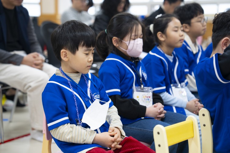 YTo1ODp7czo4OiJGaWxlTmFtZSI7czo0MDoiY2Q1ODJkN2MtMzQ5Yy00NDczLThkNTYtYTg0MDA5MjQ1MDkwLmpwZyI7czoxMjoiRmlsZURhdGVUaW1lIjtpOjE3NDIxMTAwOTc7czo4OiJGaWxlU2l6ZSI7aToxMzYyMjU2O3M6ODoiRmlsZVR5cGUiO2k6MjtzOjg6Ik1pbWVUeXBlIjtzOjEwOiJpbWFnZS9qcGVnIjtzOjEzOiJTZWN0aW9uc0ZvdW5kIjtzOjMwOiJBTllfVEFHLCBJRkQwLCBUSFVNQk5BSUwsIEVYSUYiO3M6ODoiQ09NUFVURUQiO2E6OTp7czo0OiJodG1sIjtzOjI2OiJ3aWR0aD0iMTc1MiIgaGVpZ2h0PSIxMTY4IiI7czo2OiJIZWlnaHQiO2k6MTE2ODtzOjU6IldpZHRoIjtpOjE3NTI7czo3OiJJc0NvbG9yIjtpOjE7czoxNzoiQnl0ZU9yZGVyTW90b3JvbGEiO2k6MDtzOjE1OiJBcGVydHVyZUZOdW1iZXIiO3M6NToiZi8yLjgiO3M6OToiQ29weXJpZ2h0IjtzOjQ6IllBQkMiO3M6MTg6IlRodW1ibmFpbC5GaWxlVHlwZSI7aToyO3M6MTg6IlRodW1ibmFpbC5NaW1lVHlwZSI7czoxMDoiaW1hZ2UvanBlZyI7fXM6NDoiTWFrZSI7czo0OiJTT05ZIjtzOjU6Ik1vZGVsIjtzOjg6IklMQ0UtN000IjtzOjExOiJYUmVzb2x1dGlvbiI7czo1OiIyNDAvMSI7czoxMToiWVJlc29sdXRpb24iO3M6NToiMjQwLzEiO3M6MTQ6IlJlc29sdXRpb25Vbml0IjtpOjI7czo4OiJTb2Z0d2FyZSI7czo1MDoiQWRvYmUgUGhvdG9zaG9wIExpZ2h0cm9vbSBDbGFzc2ljIDE0LjIgKE1hY2ludG9zaCkiO3M6ODoiRGF0ZVRpbWUiO3M6MTk6IjIwMjU6MDM6MTYgMTY6Mjc6MTQiO3M6NjoiQXJ0aXN0IjtzOjc6IllBQkNfU0ciO3M6OToiQ29weXJpZ2h0IjtzOjQ6IllBQkMiO3M6MTY6IkV4aWZfSUZEX1BvaW50ZXIiO2k6MjUyO3M6OToiVEhVTUJOQUlMIjthOjY6e3M6MTE6IkNvbXByZXNzaW9uIjtpOjY7czoxMToiWFJlc29sdXRpb24iO3M6NDoiNzIvMSI7czoxMToiWVJlc29sdXRpb24iO3M6NDoiNzIvMSI7czoxNDoiUmVzb2x1dGlvblVuaXQiO2k6MjtzOjIxOiJKUEVHSW50ZXJjaGFuZ2VGb3JtYXQiO2k6MTAzODtzOjI3OiJKUEVHSW50ZXJjaGFuZ2VGb3JtYXRMZW5ndGgiO2k6MjAxNDU7fXM6MTI6IkV4cG9zdXJlVGltZSI7czo1OiIxLzEwMCI7czo3OiJGTnVtYmVyIjtzOjU6IjI4LzEwIjtzOjE1OiJFeHBvc3VyZVByb2dyYW0iO2k6MTtzOjE1OiJJU09TcGVlZFJhdGluZ3MiO2k6MzIwO3M6MTk6IlVuZGVmaW5lZFRhZzoweDg4MzAiO2k6MjtzOjE5OiJVbmRlZmluZWRUYWc6MHg4ODMyIjtpOjMyMDtzOjExOiJFeGlmVmVyc2lvbiI7czo0OiIwMjMyIjtzOjE2OiJEYXRlVGltZU9yaWdpbmFsIjtzOjE5OiIyMDI1OjAzOjE2IDEzOjMzOjM1IjtzOjE3OiJEYXRlVGltZURpZ2l0aXplZCI7czoxOToiMjAyNTowMzoxNiAxMzozMzozNSI7czoxOToiVW5kZWZpbmVkVGFnOjB4OTAxMCI7czo2OiIrMDk6MDAiO3M6MTk6IlVuZGVmaW5lZFRhZzoweDkwMTEiO3M6NjoiKzA5OjAwIjtzOjE5OiJVbmRlZmluZWRUYWc6MHg5MDEyIjtzOjY6IiswOTowMCI7czoxNzoiU2h1dHRlclNwZWVkVmFsdWUiO3M6MTU6IjY2NDM4NTYvMTAwMDAwMCI7czoxMzoiQXBlcnR1cmVWYWx1ZSI7czoxNToiMjk3MDg1NC8xMDAwMDAwIjtzOjE1OiJCcmlnaHRuZXNzVmFsdWUiO3M6OToiNjY4NC8yNTYwIjtzOjE3OiJFeHBvc3VyZUJpYXNWYWx1ZSI7czo0OiIwLzEwIjtzOjE2OiJNYXhBcGVydHVyZVZhbHVlIjtzOjc6Ijc2MC8yNTYiO3M6MTI6Ik1ldGVyaW5nTW9kZSI7aTo1O3M6MTE6IkxpZ2h0U291cmNlIjtpOjA7czo1OiJGbGFzaCI7aToxMztzOjExOiJGb2NhbExlbmd0aCI7czo2OiI2NjAvMTAiO3M6MTg6IlN1YlNlY1RpbWVPcmlnaW5hbCI7czozOiI0MjMiO3M6MTk6IlN1YlNlY1RpbWVEaWdpdGl6ZWQiO3M6MzoiNDIzIjtzOjEwOiJDb2xvclNwYWNlIjtpOjY1NTM1O3M6MjE6IkZvY2FsUGxhbmVYUmVzb2x1dGlvbiI7czoxNDoiNjQ0NDkzMzkvMzI3NjgiO3M6MjE6IkZvY2FsUGxhbmVZUmVzb2x1dGlvbiI7czoxNDoiNjQ0NDkzMzkvMzI3NjgiO3M6MjQ6IkZvY2FsUGxhbmVSZXNvbHV0aW9uVW5pdCI7aTozO3M6MTA6IkZpbGVTb3VyY2UiO3M6MToiAyI7czo5OiJTY2VuZVR5cGUiO3M6MToiASI7czoxNDoiQ3VzdG9tUmVuZGVyZWQiO2k6MDtzOjEyOiJFeHBvc3VyZU1vZGUiO2k6MTtzOjEyOiJXaGl0ZUJhbGFuY2UiO2k6MDtzOjE2OiJEaWdpdGFsWm9vbVJhdGlvIjtzOjU6IjE2LzE2IjtzOjIxOiJGb2NhbExlbmd0aEluMzVtbUZpbG0iO2k6NjY7czoxNjoiU2NlbmVDYXB0dXJlVHlwZSI7aTowO3M6ODoiQ29udHJhc3QiO2k6MDtzOjEwOiJTYXR1cmF0aW9uIjtpOjA7czo5OiJTaGFycG5lc3MiO2k6MDtzOjE5OiJVbmRlZmluZWRUYWc6MHhBNDMyIjthOjQ6e2k6MDtzOjY6IjI0MC8xMCI7aToxO3M6NjoiNzAwLzEwIjtpOjI7czo1OiIyOC8xMCI7aTozO3M6NToiMjgvMTAiO31zOjE5OiJVbmRlZmluZWRUYWc6MHhBNDM0IjtzOjIxOiJGRSAyNC03MG1tIEYyLjggR00gSUkiO30=