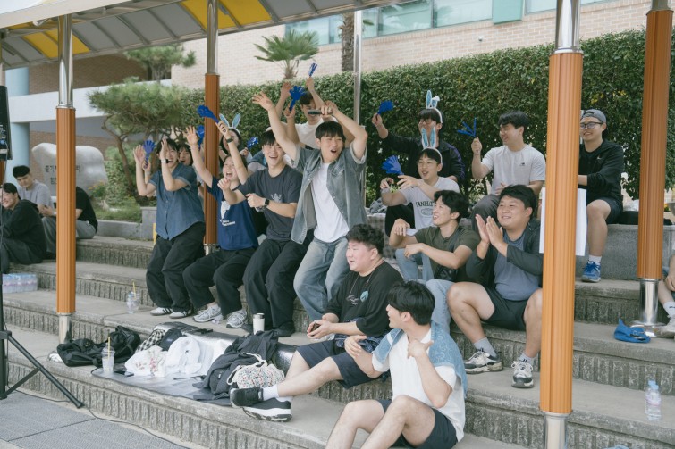 YTo1ODp7czo4OiJGaWxlTmFtZSI7czo0MDoiY2RiMGNkMzAtNWNhZC00ZDhjLTk0OTktZjUyMmQzY2RlYmVhLmpwZyI7czoxMjoiRmlsZURhdGVUaW1lIjtpOjE3NjA1MTQyNjU7czo4OiJGaWxlU2l6ZSI7aToxNzU3ODkwO3M6ODoiRmlsZVR5cGUiO2k6MjtzOjg6Ik1pbWVUeXBlIjtzOjEwOiJpbWFnZS9qcGVnIjtzOjEzOiJTZWN0aW9uc0ZvdW5kIjtzOjMwOiJBTllfVEFHLCBJRkQwLCBUSFVNQk5BSUwsIEVYSUYiO3M6ODoiQ09NUFVURUQiO2E6OTp7czo0OiJodG1sIjtzOjI2OiJ3aWR0aD0iMTc1MiIgaGVpZ2h0PSIxMTY4IiI7czo2OiJIZWlnaHQiO2k6MTE2ODtzOjU6IldpZHRoIjtpOjE3NTI7czo3OiJJc0NvbG9yIjtpOjE7czoxNzoiQnl0ZU9yZGVyTW90b3JvbGEiO2k6MDtzOjE1OiJBcGVydHVyZUZOdW1iZXIiO3M6NToiZi8yLjgiO3M6OToiQ29weXJpZ2h0IjtzOjQ6IllBQkMiO3M6MTg6IlRodW1ibmFpbC5GaWxlVHlwZSI7aToyO3M6MTg6IlRodW1ibmFpbC5NaW1lVHlwZSI7czoxMDoiaW1hZ2UvanBlZyI7fXM6NDoiTWFrZSI7czo0OiJTT05ZIjtzOjU6Ik1vZGVsIjtzOjg6IklMQ0UtN000IjtzOjExOiJYUmVzb2x1dGlvbiI7czo1OiIyNDAvMSI7czoxMToiWVJlc29sdXRpb24iO3M6NToiMjQwLzEiO3M6MTQ6IlJlc29sdXRpb25Vbml0IjtpOjI7czo4OiJTb2Z0d2FyZSI7czo1MjoiQWRvYmUgUGhvdG9zaG9wIExpZ2h0cm9vbSBDbGFzc2ljIDE0LjUuMSAoTWFjaW50b3NoKSI7czo4OiJEYXRlVGltZSI7czoxOToiMjAyNToxMDoxMyAxMzoyOToxNSI7czo2OiJBcnRpc3QiO3M6NzoiWUFCQ19TRyI7czo5OiJDb3B5cmlnaHQiO3M6NDoiWUFCQyI7czoxNjoiRXhpZl9JRkRfUG9pbnRlciI7aToyNTQ7czo5OiJUSFVNQk5BSUwiO2E6Njp7czoxMToiQ29tcHJlc3Npb24iO2k6NjtzOjExOiJYUmVzb2x1dGlvbiI7czo0OiI3Mi8xIjtzOjExOiJZUmVzb2x1dGlvbiI7czo0OiI3Mi8xIjtzOjE0OiJSZXNvbHV0aW9uVW5pdCI7aToyO3M6MjE6IkpQRUdJbnRlcmNoYW5nZUZvcm1hdCI7aToxMDQwO3M6Mjc6IkpQRUdJbnRlcmNoYW5nZUZvcm1hdExlbmd0aCI7aToyMDg1NTt9czoxMjoiRXhwb3N1cmVUaW1lIjtzOjU6IjEvODAwIjtzOjc6IkZOdW1iZXIiO3M6NToiMjgvMTAiO3M6MTU6IkV4cG9zdXJlUHJvZ3JhbSI7aToxO3M6MTU6IklTT1NwZWVkUmF0aW5ncyI7aToyMDA7czoxOToiVW5kZWZpbmVkVGFnOjB4ODgzMCI7aToyO3M6MTk6IlVuZGVmaW5lZFRhZzoweDg4MzIiO2k6MjAwO3M6MTE6IkV4aWZWZXJzaW9uIjtzOjQ6IjAyMzIiO3M6MTY6IkRhdGVUaW1lT3JpZ2luYWwiO3M6MTk6IjIwMjU6MTA6MTIgMTQ6MDI6NDAiO3M6MTc6IkRhdGVUaW1lRGlnaXRpemVkIjtzOjE5OiIyMDI1OjEwOjEyIDE0OjAyOjQwIjtzOjE5OiJVbmRlZmluZWRUYWc6MHg5MDEwIjtzOjY6IiswOTowMCI7czoxOToiVW5kZWZpbmVkVGFnOjB4OTAxMSI7czo2OiIrMDk6MDAiO3M6MTk6IlVuZGVmaW5lZFRhZzoweDkwMTIiO3M6NjoiKzA5OjAwIjtzOjE3OiJTaHV0dGVyU3BlZWRWYWx1ZSI7czoxNToiOTY0Mzg1Ni8xMDAwMDAwIjtzOjEzOiJBcGVydHVyZVZhbHVlIjtzOjE1OiIyOTcwODU0LzEwMDAwMDAiO3M6MTU6IkJyaWdodG5lc3NWYWx1ZSI7czoxMDoiMTc3ODQvMjU2MCI7czoxNzoiRXhwb3N1cmVCaWFzVmFsdWUiO3M6NDoiMC8xMCI7czoxNjoiTWF4QXBlcnR1cmVWYWx1ZSI7czo3OiI3NjAvMjU2IjtzOjEyOiJNZXRlcmluZ01vZGUiO2k6NTtzOjExOiJMaWdodFNvdXJjZSI7aTowO3M6NToiRmxhc2giO2k6MTY7czoxMToiRm9jYWxMZW5ndGgiO3M6NjoiMzgwLzEwIjtzOjE4OiJTdWJTZWNUaW1lT3JpZ2luYWwiO3M6MzoiOTM3IjtzOjE5OiJTdWJTZWNUaW1lRGlnaXRpemVkIjtzOjM6IjkzNyI7czoxMDoiQ29sb3JTcGFjZSI7aTo2NTUzNTtzOjIxOiJGb2NhbFBsYW5lWFJlc29sdXRpb24iO3M6MTQ6IjY0NDQ5MzM5LzMyNzY4IjtzOjIxOiJGb2NhbFBsYW5lWVJlc29sdXRpb24iO3M6MTQ6IjY0NDQ5MzM5LzMyNzY4IjtzOjI0OiJGb2NhbFBsYW5lUmVzb2x1dGlvblVuaXQiO2k6MztzOjEwOiJGaWxlU291cmNlIjtzOjE6IgMiO3M6OToiU2NlbmVUeXBlIjtzOjE6IgEiO3M6MTQ6IkN1c3RvbVJlbmRlcmVkIjtpOjA7czoxMjoiRXhwb3N1cmVNb2RlIjtpOjE7czoxMjoiV2hpdGVCYWxhbmNlIjtpOjE7czoxNjoiRGlnaXRhbFpvb21SYXRpbyI7czo1OiIxNi8xNiI7czoyMToiRm9jYWxMZW5ndGhJbjM1bW1GaWxtIjtpOjM4O3M6MTY6IlNjZW5lQ2FwdHVyZVR5cGUiO2k6MDtzOjg6IkNvbnRyYXN0IjtpOjA7czoxMDoiU2F0dXJhdGlvbiI7aTowO3M6OToiU2hhcnBuZXNzIjtpOjA7czoxOToiVW5kZWZpbmVkVGFnOjB4QTQzMiI7YTo0OntpOjA7czo2OiIyNDAvMTAiO2k6MTtzOjY6IjcwMC8xMCI7aToyO3M6NToiMjgvMTAiO2k6MztzOjU6IjI4LzEwIjt9czoxOToiVW5kZWZpbmVkVGFnOjB4QTQzNCI7czoyMToiRkUgMjQtNzBtbSBGMi44IEdNIElJIjt9