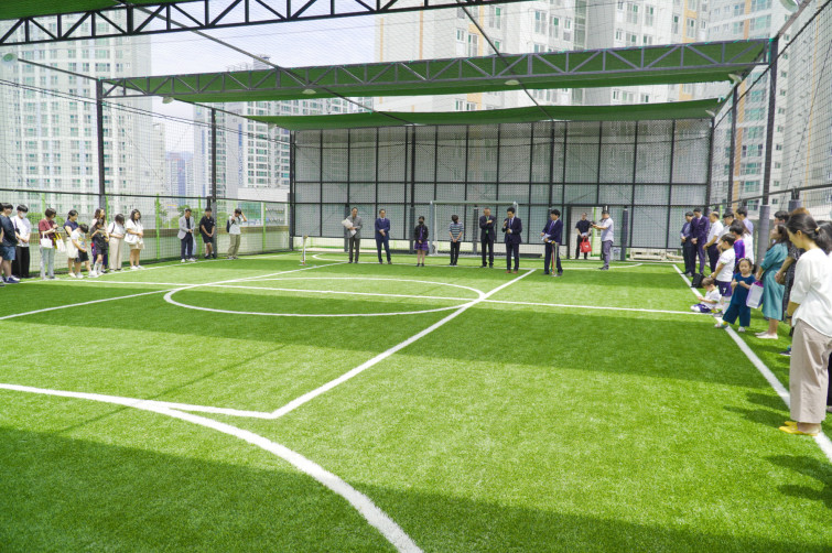 YToxMzp7czo4OiJGaWxlTmFtZSI7czo0MDoiZDI2MzM1N2QtMGQzNC00N2Y2LThhZmMtMWFjN2Q3ZWRmNWUzLmpwZyI7czoxMjoiRmlsZURhdGVUaW1lIjtpOjE2ODc0MTM3NzQ7czo4OiJGaWxlU2l6ZSI7aToyNzE1OTA4O3M6ODoiRmlsZVR5cGUiO2k6MjtzOjg6Ik1pbWVUeXBlIjtzOjEwOiJpbWFnZS9qcGVnIjtzOjEzOiJTZWN0aW9uc0ZvdW5kIjtzOjE5OiJBTllfVEFHLCBJRkQwLCBFWElGIjtzOjg6IkNPTVBVVEVEIjthOjU6e3M6NDoiaHRtbCI7czoyNjoid2lkdGg9IjE4MDAiIGhlaWdodD0iMTE5OCIiO3M6NjoiSGVpZ2h0IjtpOjExOTg7czo1OiJXaWR0aCI7aToxODAwO3M6NzoiSXNDb2xvciI7aToxO3M6MTc6IkJ5dGVPcmRlck1vdG9yb2xhIjtpOjA7fXM6MTE6IlhSZXNvbHV0aW9uIjtzOjQ6IjcyLzEiO3M6MTE6IllSZXNvbHV0aW9uIjtzOjQ6IjcyLzEiO3M6MTQ6IlJlc29sdXRpb25Vbml0IjtpOjI7czoxNjoiRXhpZl9JRkRfUG9pbnRlciI7aTo3ODtzOjExOiJFeGlmVmVyc2lvbiI7czo0OiIwMjMxIjtzOjEwOiJDb2xvclNwYWNlIjtpOjE7fQ==