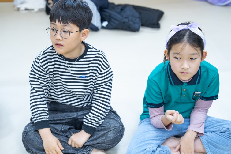 YTo1ODp7czo4OiJGaWxlTmFtZSI7czo0MDoiZDQxZTM1ZTQtNjViMS00OGY4LTg5NzAtYTQzMTgzNWQxMzc1LmpwZyI7czoxMjoiRmlsZURhdGVUaW1lIjtpOjE3NDIwMjQ1NDU7czo4OiJGaWxlU2l6ZSI7aToxNDI3ODk2O3M6ODoiRmlsZVR5cGUiO2k6MjtzOjg6Ik1pbWVUeXBlIjtzOjEwOiJpbWFnZS9qcGVnIjtzOjEzOiJTZWN0aW9uc0ZvdW5kIjtzOjMwOiJBTllfVEFHLCBJRkQwLCBUSFVNQk5BSUwsIEVYSUYiO3M6ODoiQ09NUFVURUQiO2E6OTp7czo0OiJodG1sIjtzOjI2OiJ3aWR0aD0iMTc1MiIgaGVpZ2h0PSIxMTY4IiI7czo2OiJIZWlnaHQiO2k6MTE2ODtzOjU6IldpZHRoIjtpOjE3NTI7czo3OiJJc0NvbG9yIjtpOjE7czoxNzoiQnl0ZU9yZGVyTW90b3JvbGEiO2k6MDtzOjE1OiJBcGVydHVyZUZOdW1iZXIiO3M6NToiZi8yLjgiO3M6OToiQ29weXJpZ2h0IjtzOjQ6IllBQkMiO3M6MTg6IlRodW1ibmFpbC5GaWxlVHlwZSI7aToyO3M6MTg6IlRodW1ibmFpbC5NaW1lVHlwZSI7czoxMDoiaW1hZ2UvanBlZyI7fXM6NDoiTWFrZSI7czo0OiJTT05ZIjtzOjU6Ik1vZGVsIjtzOjg6IklMQ0UtN000IjtzOjExOiJYUmVzb2x1dGlvbiI7czo1OiIyNDAvMSI7czoxMToiWVJlc29sdXRpb24iO3M6NToiMjQwLzEiO3M6MTQ6IlJlc29sdXRpb25Vbml0IjtpOjI7czo4OiJTb2Z0d2FyZSI7czo1MDoiQWRvYmUgUGhvdG9zaG9wIExpZ2h0cm9vbSBDbGFzc2ljIDE0LjIgKE1hY2ludG9zaCkiO3M6ODoiRGF0ZVRpbWUiO3M6MTk6IjIwMjU6MDM6MTUgMTU6NDQ6NDMiO3M6NjoiQXJ0aXN0IjtzOjc6IllBQkNfU0ciO3M6OToiQ29weXJpZ2h0IjtzOjQ6IllBQkMiO3M6MTY6IkV4aWZfSUZEX1BvaW50ZXIiO2k6MjUyO3M6OToiVEhVTUJOQUlMIjthOjY6e3M6MTE6IkNvbXByZXNzaW9uIjtpOjY7czoxMToiWFJlc29sdXRpb24iO3M6NDoiNzIvMSI7czoxMToiWVJlc29sdXRpb24iO3M6NDoiNzIvMSI7czoxNDoiUmVzb2x1dGlvblVuaXQiO2k6MjtzOjIxOiJKUEVHSW50ZXJjaGFuZ2VGb3JtYXQiO2k6MTAzODtzOjI3OiJKUEVHSW50ZXJjaGFuZ2VGb3JtYXRMZW5ndGgiO2k6MTY3MTE7fXM6MTI6IkV4cG9zdXJlVGltZSI7czo1OiIxLzIwMCI7czo3OiJGTnVtYmVyIjtzOjU6IjI4LzEwIjtzOjE1OiJFeHBvc3VyZVByb2dyYW0iO2k6MTtzOjE1OiJJU09TcGVlZFJhdGluZ3MiO2k6NDAwO3M6MTk6IlVuZGVmaW5lZFRhZzoweDg4MzAiO2k6MjtzOjE5OiJVbmRlZmluZWRUYWc6MHg4ODMyIjtpOjQwMDtzOjExOiJFeGlmVmVyc2lvbiI7czo0OiIwMjMyIjtzOjE2OiJEYXRlVGltZU9yaWdpbmFsIjtzOjE5OiIyMDI1OjAzOjE1IDEwOjQ3OjU4IjtzOjE3OiJEYXRlVGltZURpZ2l0aXplZCI7czoxOToiMjAyNTowMzoxNSAxMDo0Nzo1OCI7czoxOToiVW5kZWZpbmVkVGFnOjB4OTAxMCI7czo2OiIrMDk6MDAiO3M6MTk6IlVuZGVmaW5lZFRhZzoweDkwMTEiO3M6NjoiKzA5OjAwIjtzOjE5OiJVbmRlZmluZWRUYWc6MHg5MDEyIjtzOjY6IiswOTowMCI7czoxNzoiU2h1dHRlclNwZWVkVmFsdWUiO3M6MTU6Ijc2NDM4NTYvMTAwMDAwMCI7czoxMzoiQXBlcnR1cmVWYWx1ZSI7czoxNToiMjk3MDg1NC8xMDAwMDAwIjtzOjE1OiJCcmlnaHRuZXNzVmFsdWUiO3M6OToiODU1NC8yNTYwIjtzOjE3OiJFeHBvc3VyZUJpYXNWYWx1ZSI7czo0OiIwLzEwIjtzOjE2OiJNYXhBcGVydHVyZVZhbHVlIjtzOjc6Ijc2MC8yNTYiO3M6MTI6Ik1ldGVyaW5nTW9kZSI7aTo1O3M6MTE6IkxpZ2h0U291cmNlIjtpOjA7czo1OiJGbGFzaCI7aToxMztzOjExOiJGb2NhbExlbmd0aCI7czo2OiI1ODAvMTAiO3M6MTg6IlN1YlNlY1RpbWVPcmlnaW5hbCI7czozOiI3NTYiO3M6MTk6IlN1YlNlY1RpbWVEaWdpdGl6ZWQiO3M6MzoiNzU2IjtzOjEwOiJDb2xvclNwYWNlIjtpOjY1NTM1O3M6MjE6IkZvY2FsUGxhbmVYUmVzb2x1dGlvbiI7czoxNDoiNjQ0NDkzMzkvMzI3NjgiO3M6MjE6IkZvY2FsUGxhbmVZUmVzb2x1dGlvbiI7czoxNDoiNjQ0NDkzMzkvMzI3NjgiO3M6MjQ6IkZvY2FsUGxhbmVSZXNvbHV0aW9uVW5pdCI7aTozO3M6MTA6IkZpbGVTb3VyY2UiO3M6MToiAyI7czo5OiJTY2VuZVR5cGUiO3M6MToiASI7czoxNDoiQ3VzdG9tUmVuZGVyZWQiO2k6MDtzOjEyOiJFeHBvc3VyZU1vZGUiO2k6MTtzOjEyOiJXaGl0ZUJhbGFuY2UiO2k6MDtzOjE2OiJEaWdpdGFsWm9vbVJhdGlvIjtzOjU6IjE2LzE2IjtzOjIxOiJGb2NhbExlbmd0aEluMzVtbUZpbG0iO2k6NTg7czoxNjoiU2NlbmVDYXB0dXJlVHlwZSI7aTowO3M6ODoiQ29udHJhc3QiO2k6MDtzOjEwOiJTYXR1cmF0aW9uIjtpOjA7czo5OiJTaGFycG5lc3MiO2k6MDtzOjE5OiJVbmRlZmluZWRUYWc6MHhBNDMyIjthOjQ6e2k6MDtzOjY6IjI0MC8xMCI7aToxO3M6NjoiNzAwLzEwIjtpOjI7czo1OiIyOC8xMCI7aTozO3M6NToiMjgvMTAiO31zOjE5OiJVbmRlZmluZWRUYWc6MHhBNDM0IjtzOjIxOiJGRSAyNC03MG1tIEYyLjggR00gSUkiO30=