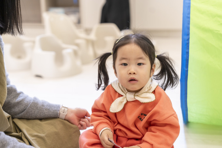 YTo1ODp7czo4OiJGaWxlTmFtZSI7czo0MDoiZTIyYjMwNDAtNDMzNy00YjY4LTg0YWUtYjFmYzY3NDg5ZTI4LmpwZyI7czoxMjoiRmlsZURhdGVUaW1lIjtpOjE3Njc2NjY1Mzc7czo4OiJGaWxlU2l6ZSI7aToxMDUzNTk0O3M6ODoiRmlsZVR5cGUiO2k6MjtzOjg6Ik1pbWVUeXBlIjtzOjEwOiJpbWFnZS9qcGVnIjtzOjEzOiJTZWN0aW9uc0ZvdW5kIjtzOjMwOiJBTllfVEFHLCBJRkQwLCBUSFVNQk5BSUwsIEVYSUYiO3M6ODoiQ09NUFVURUQiO2E6OTp7czo0OiJodG1sIjtzOjI2OiJ3aWR0aD0iMTc1MiIgaGVpZ2h0PSIxMTY4IiI7czo2OiJIZWlnaHQiO2k6MTE2ODtzOjU6IldpZHRoIjtpOjE3NTI7czo3OiJJc0NvbG9yIjtpOjE7czoxNzoiQnl0ZU9yZGVyTW90b3JvbGEiO2k6MDtzOjE1OiJBcGVydHVyZUZOdW1iZXIiO3M6NToiZi8yLjgiO3M6OToiQ29weXJpZ2h0IjtzOjQ6IllBQkMiO3M6MTg6IlRodW1ibmFpbC5GaWxlVHlwZSI7aToyO3M6MTg6IlRodW1ibmFpbC5NaW1lVHlwZSI7czoxMDoiaW1hZ2UvanBlZyI7fXM6NDoiTWFrZSI7czo0OiJTT05ZIjtzOjU6Ik1vZGVsIjtzOjg6IklMQ0UtN000IjtzOjExOiJYUmVzb2x1dGlvbiI7czo1OiIyNDAvMSI7czoxMToiWVJlc29sdXRpb24iO3M6NToiMjQwLzEiO3M6MTQ6IlJlc29sdXRpb25Vbml0IjtpOjI7czo4OiJTb2Z0d2FyZSI7czo1MDoiQWRvYmUgUGhvdG9zaG9wIExpZ2h0cm9vbSBDbGFzc2ljIDE1LjEgKE1hY2ludG9zaCkiO3M6ODoiRGF0ZVRpbWUiO3M6MTk6IjIwMjY6MDE6MDYgMTE6MjY6NTEiO3M6NjoiQXJ0aXN0IjtzOjc6IllBQkNfU0ciO3M6OToiQ29weXJpZ2h0IjtzOjQ6IllBQkMiO3M6MTY6IkV4aWZfSUZEX1BvaW50ZXIiO2k6MjUyO3M6OToiVEhVTUJOQUlMIjthOjY6e3M6MTE6IkNvbXByZXNzaW9uIjtpOjY7czoxMToiWFJlc29sdXRpb24iO3M6NDoiNzIvMSI7czoxMToiWVJlc29sdXRpb24iO3M6NDoiNzIvMSI7czoxNDoiUmVzb2x1dGlvblVuaXQiO2k6MjtzOjIxOiJKUEVHSW50ZXJjaGFuZ2VGb3JtYXQiO2k6MTAzODtzOjI3OiJKUEVHSW50ZXJjaGFuZ2VGb3JtYXRMZW5ndGgiO2k6MTMwNTg7fXM6MTI6IkV4cG9zdXJlVGltZSI7czo1OiIxLzIwMCI7czo3OiJGTnVtYmVyIjtzOjU6IjI4LzEwIjtzOjE1OiJFeHBvc3VyZVByb2dyYW0iO2k6MTtzOjE1OiJJU09TcGVlZFJhdGluZ3MiO2k6NjQwO3M6MTk6IlVuZGVmaW5lZFRhZzoweDg4MzAiO2k6MjtzOjE5OiJVbmRlZmluZWRUYWc6MHg4ODMyIjtpOjY0MDtzOjExOiJFeGlmVmVyc2lvbiI7czo0OiIwMjMyIjtzOjE2OiJEYXRlVGltZU9yaWdpbmFsIjtzOjE5OiIyMDI2OjAxOjA0IDEyOjIxOjQyIjtzOjE3OiJEYXRlVGltZURpZ2l0aXplZCI7czoxOToiMjAyNjowMTowNCAxMjoyMTo0MiI7czoxOToiVW5kZWZpbmVkVGFnOjB4OTAxMCI7czo2OiIrMDk6MDAiO3M6MTk6IlVuZGVmaW5lZFRhZzoweDkwMTEiO3M6NjoiKzA5OjAwIjtzOjE5OiJVbmRlZmluZWRUYWc6MHg5MDEyIjtzOjY6IiswOTowMCI7czoxNzoiU2h1dHRlclNwZWVkVmFsdWUiO3M6MTU6Ijc2NDM4NTYvMTAwMDAwMCI7czoxMzoiQXBlcnR1cmVWYWx1ZSI7czoxNToiMjk3MDg1NC8xMDAwMDAwIjtzOjE1OiJCcmlnaHRuZXNzVmFsdWUiO3M6OToiOTI3NC8yNTYwIjtzOjE3OiJFeHBvc3VyZUJpYXNWYWx1ZSI7czo0OiIwLzEwIjtzOjE2OiJNYXhBcGVydHVyZVZhbHVlIjtzOjc6Ijc2MC8yNTYiO3M6MTI6Ik1ldGVyaW5nTW9kZSI7aTo1O3M6MTE6IkxpZ2h0U291cmNlIjtpOjA7czo1OiJGbGFzaCI7aToxNjtzOjExOiJGb2NhbExlbmd0aCI7czo2OiI1OTAvMTAiO3M6MTg6IlN1YlNlY1RpbWVPcmlnaW5hbCI7czozOiI2NTUiO3M6MTk6IlN1YlNlY1RpbWVEaWdpdGl6ZWQiO3M6MzoiNjU1IjtzOjEwOiJDb2xvclNwYWNlIjtpOjY1NTM1O3M6MjE6IkZvY2FsUGxhbmVYUmVzb2x1dGlvbiI7czoxNDoiNjQ0NDkzMzkvMzI3NjgiO3M6MjE6IkZvY2FsUGxhbmVZUmVzb2x1dGlvbiI7czoxNDoiNjQ0NDkzMzkvMzI3NjgiO3M6MjQ6IkZvY2FsUGxhbmVSZXNvbHV0aW9uVW5pdCI7aTozO3M6MTA6IkZpbGVTb3VyY2UiO3M6MToiAyI7czo5OiJTY2VuZVR5cGUiO3M6MToiASI7czoxNDoiQ3VzdG9tUmVuZGVyZWQiO2k6MDtzOjEyOiJFeHBvc3VyZU1vZGUiO2k6MTtzOjEyOiJXaGl0ZUJhbGFuY2UiO2k6MDtzOjE2OiJEaWdpdGFsWm9vbVJhdGlvIjtzOjU6IjE2LzE2IjtzOjIxOiJGb2NhbExlbmd0aEluMzVtbUZpbG0iO2k6NTk7czoxNjoiU2NlbmVDYXB0dXJlVHlwZSI7aTowO3M6ODoiQ29udHJhc3QiO2k6MDtzOjEwOiJTYXR1cmF0aW9uIjtpOjA7czo5OiJTaGFycG5lc3MiO2k6MDtzOjE5OiJVbmRlZmluZWRUYWc6MHhBNDMyIjthOjQ6e2k6MDtzOjY6IjI0MC8xMCI7aToxO3M6NjoiNzAwLzEwIjtpOjI7czo1OiIyOC8xMCI7aTozO3M6NToiMjgvMTAiO31zOjE5OiJVbmRlZmluZWRUYWc6MHhBNDM0IjtzOjIxOiJGRSAyNC03MG1tIEYyLjggR00gSUkiO30=