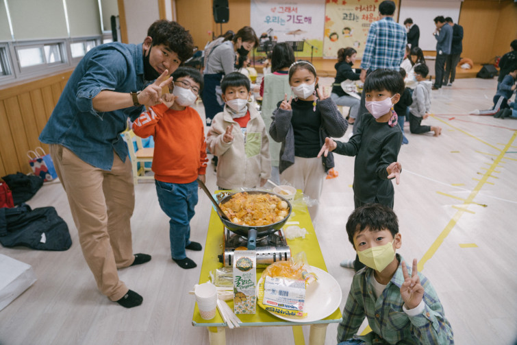 YTo1NTp7czo4OiJGaWxlTmFtZSI7czo0MDoiZTI3OTA1MTgtZmExYy00ODRjLTg2MjItZTNlY2RkYzUzYzFjLmpwZyI7czoxMjoiRmlsZURhdGVUaW1lIjtpOjE2Njc4OTQ3ODc7czo4OiJGaWxlU2l6ZSI7aToyMjg5MzEyO3M6ODoiRmlsZVR5cGUiO2k6MjtzOjg6Ik1pbWVUeXBlIjtzOjEwOiJpbWFnZS9qcGVnIjtzOjEzOiJTZWN0aW9uc0ZvdW5kIjtzOjMwOiJBTllfVEFHLCBJRkQwLCBUSFVNQk5BSUwsIEVYSUYiO3M6ODoiQ09NUFVURUQiO2E6OTp7czo0OiJodG1sIjtzOjI2OiJ3aWR0aD0iMjQ1MyIgaGVpZ2h0PSIxNjM1IiI7czo2OiJIZWlnaHQiO2k6MTYzNTtzOjU6IldpZHRoIjtpOjI0NTM7czo3OiJJc0NvbG9yIjtpOjE7czoxNzoiQnl0ZU9yZGVyTW90b3JvbGEiO2k6MDtzOjg6IkNDRFdpZHRoIjtzOjQ6IjEybW0iO3M6MTU6IkFwZXJ0dXJlRk51bWJlciI7czo1OiJmLzQuMCI7czoxODoiVGh1bWJuYWlsLkZpbGVUeXBlIjtpOjI7czoxODoiVGh1bWJuYWlsLk1pbWVUeXBlIjtzOjEwOiJpbWFnZS9qcGVnIjt9czo0OiJNYWtlIjtzOjQ6IlNPTlkiO3M6NToiTW9kZWwiO3M6ODoiSUxDRS03TTQiO3M6MTE6IlhSZXNvbHV0aW9uIjtzOjU6IjI0MC8xIjtzOjExOiJZUmVzb2x1dGlvbiI7czo1OiIyNDAvMSI7czoxNDoiUmVzb2x1dGlvblVuaXQiO2k6MjtzOjg6IlNvZnR3YXJlIjtzOjUyOiJBZG9iZSBQaG90b3Nob3AgTGlnaHRyb29tIENsYXNzaWMgMTEuMy4xIChNYWNpbnRvc2gpIjtzOjg6IkRhdGVUaW1lIjtzOjE5OiIyMDIyOjExOjA2IDIzOjIxOjQ3IjtzOjE2OiJZQ2JDclBvc2l0aW9uaW5nIjtpOjI7czoxOToiUmVmZXJlbmNlQmxhY2tXaGl0ZSI7YTo2OntpOjA7czozOiIwLzEiO2k6MTtzOjU6IjI1NS8xIjtpOjI7czo1OiIxMjgvMSI7aTozO3M6NToiMjU1LzEiO2k6NDtzOjU6IjEyOC8xIjtpOjU7czo1OiIyNTUvMSI7fXM6MTY6IkV4aWZfSUZEX1BvaW50ZXIiO2k6Mjg4O3M6OToiVEhVTUJOQUlMIjthOjY6e3M6MTE6IkNvbXByZXNzaW9uIjtpOjY7czoxMToiWFJlc29sdXRpb24iO3M6NToiMjQwLzEiO3M6MTE6IllSZXNvbHV0aW9uIjtzOjU6IjI0MC8xIjtzOjE0OiJSZXNvbHV0aW9uVW5pdCI7aToyO3M6MjE6IkpQRUdJbnRlcmNoYW5nZUZvcm1hdCI7aTo5NjA7czoyNzoiSlBFR0ludGVyY2hhbmdlRm9ybWF0TGVuZ3RoIjtpOjIwMTQ2O31zOjEyOiJFeHBvc3VyZVRpbWUiO3M6NDoiMS82MCI7czo3OiJGTnVtYmVyIjtzOjM6IjQvMSI7czoxNToiRXhwb3N1cmVQcm9ncmFtIjtpOjE7czoxNToiSVNPU3BlZWRSYXRpbmdzIjtpOjI1MDtzOjExOiJFeGlmVmVyc2lvbiI7czo0OiIwMjIxIjtzOjE2OiJEYXRlVGltZU9yaWdpbmFsIjtzOjE5OiIyMDIyOjExOjA2IDEyOjQ1OjM1IjtzOjE3OiJEYXRlVGltZURpZ2l0aXplZCI7czoxOToiMjAyMjoxMTowNiAxMjo0NTozNSI7czoyMzoiQ29tcG9uZW50c0NvbmZpZ3VyYXRpb24iO3M6NDoiAQIDACI7czoxNzoiU2h1dHRlclNwZWVkVmFsdWUiO3M6MTU6IjU5MDY4OTEvMTAwMDAwMCI7czoxMzoiQXBlcnR1cmVWYWx1ZSI7czozOiI0LzEiO3M6MTU6IkJyaWdodG5lc3NWYWx1ZSI7czo5OiI3MjU0LzI1NjAiO3M6MTc6IkV4cG9zdXJlQmlhc1ZhbHVlIjtzOjQ6IjAvMTAiO3M6MTY6Ik1heEFwZXJ0dXJlVmFsdWUiO3M6ODoiMTAyNC8yNTYiO3M6MTI6Ik1ldGVyaW5nTW9kZSI7aTo1O3M6MTE6IkxpZ2h0U291cmNlIjtpOjA7czo1OiJGbGFzaCI7aToxNjtzOjExOiJGb2NhbExlbmd0aCI7czo2OiIyNDAvMTAiO3M6MTg6IlN1YlNlY1RpbWVPcmlnaW5hbCI7czozOiI3NzIiO3M6MTk6IlN1YlNlY1RpbWVEaWdpdGl6ZWQiO3M6MzoiNzcyIjtzOjE1OiJGbGFzaFBpeFZlcnNpb24iO3M6NDoiMDEwMCI7czoxMDoiQ29sb3JTcGFjZSI7aToxO3M6MTQ6IkV4aWZJbWFnZVdpZHRoIjtpOjI0NTM7czoxNToiRXhpZkltYWdlTGVuZ3RoIjtpOjE2MzU7czoyMToiRm9jYWxQbGFuZVhSZXNvbHV0aW9uIjtzOjE0OiI2NDQ0OTMzOS8zMjc2OCI7czoyMToiRm9jYWxQbGFuZVlSZXNvbHV0aW9uIjtzOjE0OiI2NDQ0OTMzOS8zMjc2OCI7czoyNDoiRm9jYWxQbGFuZVJlc29sdXRpb25Vbml0IjtpOjM7czoxMDoiRmlsZVNvdXJjZSI7czoxOiIDIjtzOjk6IlNjZW5lVHlwZSI7czoxOiIBIjtzOjE0OiJDdXN0b21SZW5kZXJlZCI7aTowO3M6MTI6IkV4cG9zdXJlTW9kZSI7aToxO3M6MTI6IldoaXRlQmFsYW5jZSI7aTowO3M6MTY6IkRpZ2l0YWxab29tUmF0aW8iO3M6NToiMTYvMTYiO3M6MjE6IkZvY2FsTGVuZ3RoSW4zNW1tRmlsbSI7aToyNDtzOjE2OiJTY2VuZUNhcHR1cmVUeXBlIjtpOjA7czo4OiJDb250cmFzdCI7aTowO3M6MTA6IlNhdHVyYXRpb24iO2k6MDtzOjk6IlNoYXJwbmVzcyI7aTowO30=