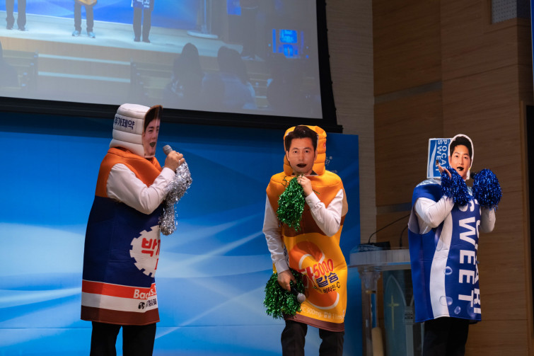 YTo1Mzp7czo4OiJGaWxlTmFtZSI7czo0MDoiZTRiYWU3YzQtYjE5NC00NzQ1LWIxMzQtM2ZmZDJjMmFhZTI2LmpwZyI7czoxMjoiRmlsZURhdGVUaW1lIjtpOjE2Nzc4MDU5MzU7czo4OiJGaWxlU2l6ZSI7aTo5OTE0Njc7czo4OiJGaWxlVHlwZSI7aToyO3M6ODoiTWltZVR5cGUiO3M6MTA6ImltYWdlL2pwZWciO3M6MTM6IlNlY3Rpb25zRm91bmQiO3M6MzA6IkFOWV9UQUcsIElGRDAsIFRIVU1CTkFJTCwgRVhJRiI7czo4OiJDT01QVVRFRCI7YTo5OntzOjQ6Imh0bWwiO3M6MjY6IndpZHRoPSIxODcyIiBoZWlnaHQ9IjEyNDgiIjtzOjY6IkhlaWdodCI7aToxMjQ4O3M6NToiV2lkdGgiO2k6MTg3MjtzOjc6IklzQ29sb3IiO2k6MTtzOjE3OiJCeXRlT3JkZXJNb3Rvcm9sYSI7aTowO3M6ODoiQ0NEV2lkdGgiO3M6MzoiN21tIjtzOjE1OiJBcGVydHVyZUZOdW1iZXIiO3M6NToiZi80LjAiO3M6MTg6IlRodW1ibmFpbC5GaWxlVHlwZSI7aToyO3M6MTg6IlRodW1ibmFpbC5NaW1lVHlwZSI7czoxMDoiaW1hZ2UvanBlZyI7fXM6NDoiTWFrZSI7czo4OiJGVUpJRklMTSI7czo1OiJNb2RlbCI7czo0OiJYLVQ0IjtzOjExOiJYUmVzb2x1dGlvbiI7czo1OiIyNDAvMSI7czoxMToiWVJlc29sdXRpb24iO3M6NToiMjQwLzEiO3M6MTQ6IlJlc29sdXRpb25Vbml0IjtpOjI7czo4OiJTb2Z0d2FyZSI7czo1MDoiQWRvYmUgUGhvdG9zaG9wIExpZ2h0cm9vbSBDbGFzc2ljIDEyLjEgKE1hY2ludG9zaCkiO3M6ODoiRGF0ZVRpbWUiO3M6MTk6IjIwMjM6MDM6MDMgMDk6NDU6MjYiO3M6NjoiQXJ0aXN0IjtzOjc6Ik1OR19fQUEiO3M6MTY6IllDYkNyUG9zaXRpb25pbmciO2k6MjtzOjE5OiJSZWZlcmVuY2VCbGFja1doaXRlIjthOjY6e2k6MDtzOjM6IjAvMSI7aToxO3M6NToiMjU1LzEiO2k6MjtzOjU6IjEyOC8xIjtpOjM7czo1OiIyNTUvMSI7aTo0O3M6NToiMTI4LzEiO2k6NTtzOjU6IjI1NS8xIjt9czoxNjoiRXhpZl9JRkRfUG9pbnRlciI7aTozMDY7czo5OiJUSFVNQk5BSUwiO2E6Njp7czoxMToiQ29tcHJlc3Npb24iO2k6NjtzOjExOiJYUmVzb2x1dGlvbiI7czo1OiIyNDAvMSI7czoxMToiWVJlc29sdXRpb24iO3M6NToiMjQwLzEiO3M6MTQ6IlJlc29sdXRpb25Vbml0IjtpOjI7czoyMToiSlBFR0ludGVyY2hhbmdlRm9ybWF0IjtpOjkzNDtzOjI3OiJKUEVHSW50ZXJjaGFuZ2VGb3JtYXRMZW5ndGgiO2k6MTYzNDg7fXM6MTI6IkV4cG9zdXJlVGltZSI7czo1OiIxLzIwMCI7czo3OiJGTnVtYmVyIjtzOjM6IjQvMSI7czoxNToiRXhwb3N1cmVQcm9ncmFtIjtpOjE7czoxNToiSVNPU3BlZWRSYXRpbmdzIjtpOjY0MDtzOjExOiJFeGlmVmVyc2lvbiI7czo0OiIwMjIxIjtzOjE2OiJEYXRlVGltZU9yaWdpbmFsIjtzOjE5OiIyMDIzOjAyOjI1IDE2OjA3OjQ4IjtzOjE3OiJEYXRlVGltZURpZ2l0aXplZCI7czoxOToiMjAyMzowMjoyNSAxNjowNzo0OCI7czoyMzoiQ29tcG9uZW50c0NvbmZpZ3VyYXRpb24iO3M6NDoiAQIDACI7czoxNzoiU2h1dHRlclNwZWVkVmFsdWUiO3M6MTU6Ijc2NDM4NTYvMTAwMDAwMCI7czoxMzoiQXBlcnR1cmVWYWx1ZSI7czozOiI0LzEiO3M6MTU6IkJyaWdodG5lc3NWYWx1ZSI7czo3OiIzNzEvMTAwIjtzOjE3OiJFeHBvc3VyZUJpYXNWYWx1ZSI7czo1OiIwLzEwMCI7czoxNjoiTWF4QXBlcnR1cmVWYWx1ZSI7czo3OiIzMDAvMTAwIjtzOjEyOiJNZXRlcmluZ01vZGUiO2k6MztzOjExOiJMaWdodFNvdXJjZSI7aTowO3M6NToiRmxhc2giO2k6MDtzOjExOiJGb2NhbExlbmd0aCI7czo4OiI2NjAwLzEwMCI7czoxNToiRmxhc2hQaXhWZXJzaW9uIjtzOjQ6IjAxMDAiO3M6MTA6IkNvbG9yU3BhY2UiO2k6MTtzOjE0OiJFeGlmSW1hZ2VXaWR0aCI7aToxODcyO3M6MTU6IkV4aWZJbWFnZUxlbmd0aCI7aToxMjQ4O3M6MjE6IkZvY2FsUGxhbmVYUmVzb2x1dGlvbiI7czoxNDoiODcwMTAyODYvMzI3NjgiO3M6MjE6IkZvY2FsUGxhbmVZUmVzb2x1dGlvbiI7czoxNDoiODcwMTAyODYvMzI3NjgiO3M6MjQ6IkZvY2FsUGxhbmVSZXNvbHV0aW9uVW5pdCI7aTozO3M6MTM6IlNlbnNpbmdNZXRob2QiO2k6MjtzOjEwOiJGaWxlU291cmNlIjtzOjE6IgMiO3M6OToiU2NlbmVUeXBlIjtzOjE6IgEiO3M6MTQ6IkN1c3RvbVJlbmRlcmVkIjtpOjA7czoxMjoiRXhwb3N1cmVNb2RlIjtpOjE7czoxMjoiV2hpdGVCYWxhbmNlIjtpOjA7czoyMToiRm9jYWxMZW5ndGhJbjM1bW1GaWxtIjtpOjk5O3M6MTY6IlNjZW5lQ2FwdHVyZVR5cGUiO2k6MDtzOjk6IlNoYXJwbmVzcyI7aTowO3M6MjA6IlN1YmplY3REaXN0YW5jZVJhbmdlIjtpOjA7fQ==