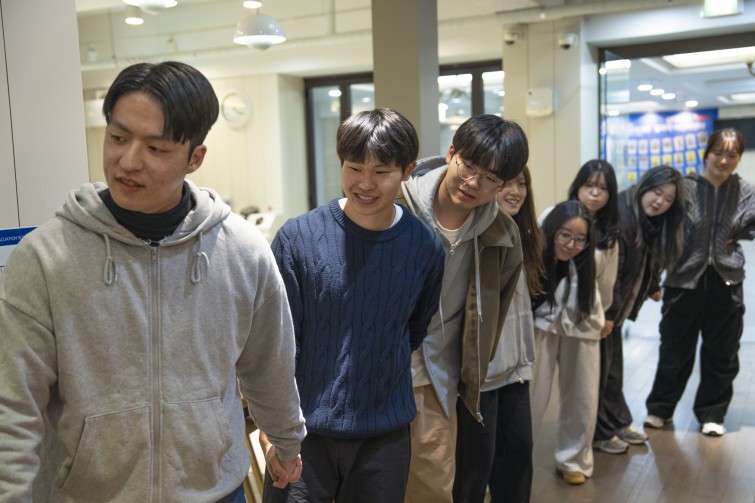 YTo1ODp7czo4OiJGaWxlTmFtZSI7czo0MDoiZTg1MTM5ZWQtZjA3MS00MDFmLTgxZTctOWFiZWYwZjUyNmI2LmpwZyI7czoxMjoiRmlsZURhdGVUaW1lIjtpOjE3NDIyNTkyNDQ7czo4OiJGaWxlU2l6ZSI7aToxMTk1ODQyO3M6ODoiRmlsZVR5cGUiO2k6MjtzOjg6Ik1pbWVUeXBlIjtzOjEwOiJpbWFnZS9qcGVnIjtzOjEzOiJTZWN0aW9uc0ZvdW5kIjtzOjMwOiJBTllfVEFHLCBJRkQwLCBUSFVNQk5BSUwsIEVYSUYiO3M6ODoiQ09NUFVURUQiO2E6OTp7czo0OiJodG1sIjtzOjI2OiJ3aWR0aD0iMTc1MiIgaGVpZ2h0PSIxMTY4IiI7czo2OiJIZWlnaHQiO2k6MTE2ODtzOjU6IldpZHRoIjtpOjE3NTI7czo3OiJJc0NvbG9yIjtpOjE7czoxNzoiQnl0ZU9yZGVyTW90b3JvbGEiO2k6MDtzOjE1OiJBcGVydHVyZUZOdW1iZXIiO3M6NToiZi8yLjgiO3M6OToiQ29weXJpZ2h0IjtzOjQ6IllBQkMiO3M6MTg6IlRodW1ibmFpbC5GaWxlVHlwZSI7aToyO3M6MTg6IlRodW1ibmFpbC5NaW1lVHlwZSI7czoxMDoiaW1hZ2UvanBlZyI7fXM6NDoiTWFrZSI7czo0OiJTT05ZIjtzOjU6Ik1vZGVsIjtzOjg6IklMQ0UtN000IjtzOjExOiJYUmVzb2x1dGlvbiI7czo1OiIyNDAvMSI7czoxMToiWVJlc29sdXRpb24iO3M6NToiMjQwLzEiO3M6MTQ6IlJlc29sdXRpb25Vbml0IjtpOjI7czo4OiJTb2Z0d2FyZSI7czo1MDoiQWRvYmUgUGhvdG9zaG9wIExpZ2h0cm9vbSBDbGFzc2ljIDE0LjIgKE1hY2ludG9zaCkiO3M6ODoiRGF0ZVRpbWUiO3M6MTk6IjIwMjU6MDM6MTggMDk6NTI6NDUiO3M6NjoiQXJ0aXN0IjtzOjc6IllBQkNfU0ciO3M6OToiQ29weXJpZ2h0IjtzOjQ6IllBQkMiO3M6MTY6IkV4aWZfSUZEX1BvaW50ZXIiO2k6MjUyO3M6OToiVEhVTUJOQUlMIjthOjY6e3M6MTE6IkNvbXByZXNzaW9uIjtpOjY7czoxMToiWFJlc29sdXRpb24iO3M6NDoiNzIvMSI7czoxMToiWVJlc29sdXRpb24iO3M6NDoiNzIvMSI7czoxNDoiUmVzb2x1dGlvblVuaXQiO2k6MjtzOjIxOiJKUEVHSW50ZXJjaGFuZ2VGb3JtYXQiO2k6MTAzODtzOjI3OiJKUEVHSW50ZXJjaGFuZ2VGb3JtYXRMZW5ndGgiO2k6MTU4NTQ7fXM6MTI6IkV4cG9zdXJlVGltZSI7czo0OiIxLzYwIjtzOjc6IkZOdW1iZXIiO3M6NToiMjgvMTAiO3M6MTU6IkV4cG9zdXJlUHJvZ3JhbSI7aToxO3M6MTU6IklTT1NwZWVkUmF0aW5ncyI7aTo0MDA7czoxOToiVW5kZWZpbmVkVGFnOjB4ODgzMCI7aToyO3M6MTk6IlVuZGVmaW5lZFRhZzoweDg4MzIiO2k6NDAwO3M6MTE6IkV4aWZWZXJzaW9uIjtzOjQ6IjAyMzIiO3M6MTY6IkRhdGVUaW1lT3JpZ2luYWwiO3M6MTk6IjIwMjU6MDM6MTYgMTY6MTU6MzgiO3M6MTc6IkRhdGVUaW1lRGlnaXRpemVkIjtzOjE5OiIyMDI1OjAzOjE2IDE2OjE1OjM4IjtzOjE5OiJVbmRlZmluZWRUYWc6MHg5MDEwIjtzOjY6IiswOTowMCI7czoxOToiVW5kZWZpbmVkVGFnOjB4OTAxMSI7czo2OiIrMDk6MDAiO3M6MTk6IlVuZGVmaW5lZFRhZzoweDkwMTIiO3M6NjoiKzA5OjAwIjtzOjE3OiJTaHV0dGVyU3BlZWRWYWx1ZSI7czoxNToiNTkwNjg5MS8xMDAwMDAwIjtzOjEzOiJBcGVydHVyZVZhbHVlIjtzOjE1OiIyOTcwODU0LzEwMDAwMDAiO3M6MTU6IkJyaWdodG5lc3NWYWx1ZSI7czo5OiIzMTY0LzI1NjAiO3M6MTc6IkV4cG9zdXJlQmlhc1ZhbHVlIjtzOjQ6IjAvMTAiO3M6MTY6Ik1heEFwZXJ0dXJlVmFsdWUiO3M6NzoiNzYwLzI1NiI7czoxMjoiTWV0ZXJpbmdNb2RlIjtpOjU7czoxMToiTGlnaHRTb3VyY2UiO2k6MDtzOjU6IkZsYXNoIjtpOjEzO3M6MTE6IkZvY2FsTGVuZ3RoIjtzOjY6IjM5MC8xMCI7czoxODoiU3ViU2VjVGltZU9yaWdpbmFsIjtzOjM6IjQ5OSI7czoxOToiU3ViU2VjVGltZURpZ2l0aXplZCI7czozOiI0OTkiO3M6MTA6IkNvbG9yU3BhY2UiO2k6NjU1MzU7czoyMToiRm9jYWxQbGFuZVhSZXNvbHV0aW9uIjtzOjE0OiI2NDQ0OTMzOS8zMjc2OCI7czoyMToiRm9jYWxQbGFuZVlSZXNvbHV0aW9uIjtzOjE0OiI2NDQ0OTMzOS8zMjc2OCI7czoyNDoiRm9jYWxQbGFuZVJlc29sdXRpb25Vbml0IjtpOjM7czoxMDoiRmlsZVNvdXJjZSI7czoxOiIDIjtzOjk6IlNjZW5lVHlwZSI7czoxOiIBIjtzOjE0OiJDdXN0b21SZW5kZXJlZCI7aTowO3M6MTI6IkV4cG9zdXJlTW9kZSI7aToxO3M6MTI6IldoaXRlQmFsYW5jZSI7aTowO3M6MTY6IkRpZ2l0YWxab29tUmF0aW8iO3M6NToiMTYvMTYiO3M6MjE6IkZvY2FsTGVuZ3RoSW4zNW1tRmlsbSI7aTozOTtzOjE2OiJTY2VuZUNhcHR1cmVUeXBlIjtpOjA7czo4OiJDb250cmFzdCI7aTowO3M6MTA6IlNhdHVyYXRpb24iO2k6MDtzOjk6IlNoYXJwbmVzcyI7aTowO3M6MTk6IlVuZGVmaW5lZFRhZzoweEE0MzIiO2E6NDp7aTowO3M6NjoiMjQwLzEwIjtpOjE7czo2OiI3MDAvMTAiO2k6MjtzOjU6IjI4LzEwIjtpOjM7czo1OiIyOC8xMCI7fXM6MTk6IlVuZGVmaW5lZFRhZzoweEE0MzQiO3M6MjE6IkZFIDI0LTcwbW0gRjIuOCBHTSBJSSI7fQ==