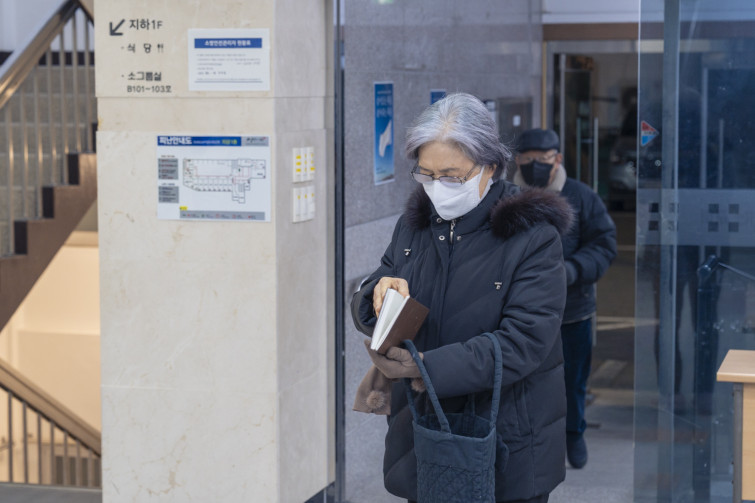 YTo1ODp7czo4OiJGaWxlTmFtZSI7czo0MDoiZThhM2FiZGQtMmI2Mi00YjBhLWI4NDktZWZlM2M1NmExMzllLmpwZyI7czoxMjoiRmlsZURhdGVUaW1lIjtpOjE3Njc0Mjk5MTA7czo4OiJGaWxlU2l6ZSI7aTo4NTI5MzM7czo4OiJGaWxlVHlwZSI7aToyO3M6ODoiTWltZVR5cGUiO3M6MTA6ImltYWdlL2pwZWciO3M6MTM6IlNlY3Rpb25zRm91bmQiO3M6MzA6IkFOWV9UQUcsIElGRDAsIFRIVU1CTkFJTCwgRVhJRiI7czo4OiJDT01QVVRFRCI7YTo5OntzOjQ6Imh0bWwiO3M6MjY6IndpZHRoPSIxNTMyIiBoZWlnaHQ9IjEwMjEiIjtzOjY6IkhlaWdodCI7aToxMDIxO3M6NToiV2lkdGgiO2k6MTUzMjtzOjc6IklzQ29sb3IiO2k6MTtzOjE3OiJCeXRlT3JkZXJNb3Rvcm9sYSI7aTowO3M6MTU6IkFwZXJ0dXJlRk51bWJlciI7czo1OiJmLzQuMCI7czo5OiJDb3B5cmlnaHQiO3M6NDoiWUFCQyI7czoxODoiVGh1bWJuYWlsLkZpbGVUeXBlIjtpOjI7czoxODoiVGh1bWJuYWlsLk1pbWVUeXBlIjtzOjEwOiJpbWFnZS9qcGVnIjt9czo0OiJNYWtlIjtzOjQ6IlNPTlkiO3M6NToiTW9kZWwiO3M6ODoiSUxDRS03TTQiO3M6MTE6IlhSZXNvbHV0aW9uIjtzOjU6IjI0MC8xIjtzOjExOiJZUmVzb2x1dGlvbiI7czo1OiIyNDAvMSI7czoxNDoiUmVzb2x1dGlvblVuaXQiO2k6MjtzOjg6IlNvZnR3YXJlIjtzOjUwOiJBZG9iZSBQaG90b3Nob3AgTGlnaHRyb29tIENsYXNzaWMgMTUuMSAoTWFjaW50b3NoKSI7czo4OiJEYXRlVGltZSI7czoxOToiMjAyNjowMTowMyAxNzowOTo1MSI7czo2OiJBcnRpc3QiO3M6NzoiWUFCQ19TRyI7czo5OiJDb3B5cmlnaHQiO3M6NDoiWUFCQyI7czoxNjoiRXhpZl9JRkRfUG9pbnRlciI7aToyNTI7czo5OiJUSFVNQk5BSUwiO2E6Njp7czoxMToiQ29tcHJlc3Npb24iO2k6NjtzOjExOiJYUmVzb2x1dGlvbiI7czo0OiI3Mi8xIjtzOjExOiJZUmVzb2x1dGlvbiI7czo0OiI3Mi8xIjtzOjE0OiJSZXNvbHV0aW9uVW5pdCI7aToyO3M6MjE6IkpQRUdJbnRlcmNoYW5nZUZvcm1hdCI7aToxMDM4O3M6Mjc6IkpQRUdJbnRlcmNoYW5nZUZvcm1hdExlbmd0aCI7aToxMjE1OTt9czoxMjoiRXhwb3N1cmVUaW1lIjtzOjQ6IjEvNjAiO3M6NzoiRk51bWJlciI7czozOiI0LzEiO3M6MTU6IkV4cG9zdXJlUHJvZ3JhbSI7aToxO3M6MTU6IklTT1NwZWVkUmF0aW5ncyI7aTo1MDA7czoxOToiVW5kZWZpbmVkVGFnOjB4ODgzMCI7aToyO3M6MTk6IlVuZGVmaW5lZFRhZzoweDg4MzIiO2k6NTAwO3M6MTE6IkV4aWZWZXJzaW9uIjtzOjQ6IjAyMzIiO3M6MTY6IkRhdGVUaW1lT3JpZ2luYWwiO3M6MTk6IjIwMjY6MDE6MDIgMDU6Mzc6MzUiO3M6MTc6IkRhdGVUaW1lRGlnaXRpemVkIjtzOjE5OiIyMDI2OjAxOjAyIDA1OjM3OjM1IjtzOjE5OiJVbmRlZmluZWRUYWc6MHg5MDEwIjtzOjY6IiswOTowMCI7czoxOToiVW5kZWZpbmVkVGFnOjB4OTAxMSI7czo2OiIrMDk6MDAiO3M6MTk6IlVuZGVmaW5lZFRhZzoweDkwMTIiO3M6NjoiKzA5OjAwIjtzOjE3OiJTaHV0dGVyU3BlZWRWYWx1ZSI7czoxNToiNTkwNjg5MS8xMDAwMDAwIjtzOjEzOiJBcGVydHVyZVZhbHVlIjtzOjM6IjQvMSI7czoxNToiQnJpZ2h0bmVzc1ZhbHVlIjtzOjk6IjMwNzQvMjU2MCI7czoxNzoiRXhwb3N1cmVCaWFzVmFsdWUiO3M6NDoiMC8xMCI7czoxNjoiTWF4QXBlcnR1cmVWYWx1ZSI7czo3OiI3NjAvMjU2IjtzOjEyOiJNZXRlcmluZ01vZGUiO2k6NTtzOjExOiJMaWdodFNvdXJjZSI7aTowO3M6NToiRmxhc2giO2k6MTY7czoxMToiRm9jYWxMZW5ndGgiO3M6NjoiNzAwLzEwIjtzOjE4OiJTdWJTZWNUaW1lT3JpZ2luYWwiO3M6MzoiNzcyIjtzOjE5OiJTdWJTZWNUaW1lRGlnaXRpemVkIjtzOjM6Ijc3MiI7czoxMDoiQ29sb3JTcGFjZSI7aTo2NTUzNTtzOjIxOiJGb2NhbFBsYW5lWFJlc29sdXRpb24iO3M6MTQ6IjY0NDQ5MzM5LzMyNzY4IjtzOjIxOiJGb2NhbFBsYW5lWVJlc29sdXRpb24iO3M6MTQ6IjY0NDQ5MzM5LzMyNzY4IjtzOjI0OiJGb2NhbFBsYW5lUmVzb2x1dGlvblVuaXQiO2k6MztzOjEwOiJGaWxlU291cmNlIjtzOjE6IgMiO3M6OToiU2NlbmVUeXBlIjtzOjE6IgEiO3M6MTQ6IkN1c3RvbVJlbmRlcmVkIjtpOjA7czoxMjoiRXhwb3N1cmVNb2RlIjtpOjE7czoxMjoiV2hpdGVCYWxhbmNlIjtpOjA7czoxNjoiRGlnaXRhbFpvb21SYXRpbyI7czo1OiIxNi8xNiI7czoyMToiRm9jYWxMZW5ndGhJbjM1bW1GaWxtIjtpOjcwO3M6MTY6IlNjZW5lQ2FwdHVyZVR5cGUiO2k6MDtzOjg6IkNvbnRyYXN0IjtpOjA7czoxMDoiU2F0dXJhdGlvbiI7aTowO3M6OToiU2hhcnBuZXNzIjtpOjA7czoxOToiVW5kZWZpbmVkVGFnOjB4QTQzMiI7YTo0OntpOjA7czo2OiIyNDAvMTAiO2k6MTtzOjY6IjcwMC8xMCI7aToyO3M6NToiMjgvMTAiO2k6MztzOjU6IjI4LzEwIjt9czoxOToiVW5kZWZpbmVkVGFnOjB4QTQzNCI7czoyMToiRkUgMjQtNzBtbSBGMi44IEdNIElJIjt9