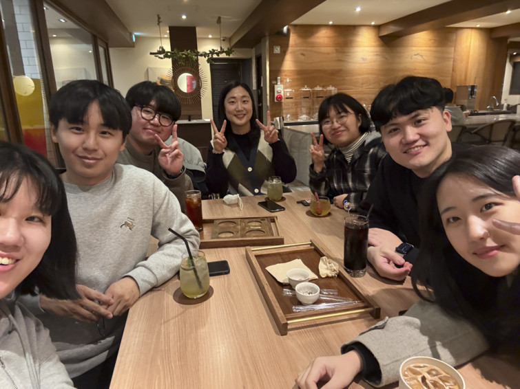 YTo0Njp7czo4OiJGaWxlTmFtZSI7czo0MDoiZThmYWMwNDAtMGQyMi00MzM4LWI1ZjUtMmYxNWJhNWNmYTM1LmpwZyI7czoxMjoiRmlsZURhdGVUaW1lIjtpOjE3NDIyNTk0Mzc7czo4OiJGaWxlU2l6ZSI7aTo1NjgxMTU7czo4OiJGaWxlVHlwZSI7aToyO3M6ODoiTWltZVR5cGUiO3M6MTA6ImltYWdlL2pwZWciO3M6MTM6IlNlY3Rpb25zRm91bmQiO3M6MzA6IkFOWV9UQUcsIElGRDAsIFRIVU1CTkFJTCwgRVhJRiI7czo4OiJDT01QVVRFRCI7YTo4OntzOjQ6Imh0bWwiO3M6MjU6IndpZHRoPSIxMDA4IiBoZWlnaHQ9Ijc1NiIiO3M6NjoiSGVpZ2h0IjtpOjc1NjtzOjU6IldpZHRoIjtpOjEwMDg7czo3OiJJc0NvbG9yIjtpOjE7czoxNzoiQnl0ZU9yZGVyTW90b3JvbGEiO2k6MDtzOjE1OiJBcGVydHVyZUZOdW1iZXIiO3M6NToiZi8xLjkiO3M6MTg6IlRodW1ibmFpbC5GaWxlVHlwZSI7aToyO3M6MTg6IlRodW1ibmFpbC5NaW1lVHlwZSI7czoxMDoiaW1hZ2UvanBlZyI7fXM6NDoiTWFrZSI7czo1OiJBcHBsZSI7czo1OiJNb2RlbCI7czoxMzoiaVBob25lIDE2IFBybyI7czoxMToiWFJlc29sdXRpb24iO3M6NToiMjQwLzEiO3M6MTE6IllSZXNvbHV0aW9uIjtzOjU6IjI0MC8xIjtzOjE0OiJSZXNvbHV0aW9uVW5pdCI7aToyO3M6ODoiU29mdHdhcmUiO3M6NTA6IkFkb2JlIFBob3Rvc2hvcCBMaWdodHJvb20gQ2xhc3NpYyAxNC4yIChNYWNpbnRvc2gpIjtzOjg6IkRhdGVUaW1lIjtzOjE5OiIyMDI1OjAzOjE4IDA5OjU2OjUzIjtzOjE2OiJFeGlmX0lGRF9Qb2ludGVyIjtpOjIxODtzOjk6IlRIVU1CTkFJTCI7YTo2OntzOjExOiJDb21wcmVzc2lvbiI7aTo2O3M6MTE6IlhSZXNvbHV0aW9uIjtzOjQ6IjcyLzEiO3M6MTE6IllSZXNvbHV0aW9uIjtzOjQ6IjcyLzEiO3M6MTQ6IlJlc29sdXRpb25Vbml0IjtpOjI7czoyMToiSlBFR0ludGVyY2hhbmdlRm9ybWF0IjtpOjg5NDtzOjI3OiJKUEVHSW50ZXJjaGFuZ2VGb3JtYXRMZW5ndGgiO2k6MTkyMDA7fXM6MTI6IkV4cG9zdXJlVGltZSI7czo0OiIxLzMwIjtzOjc6IkZOdW1iZXIiO3M6NToiMTkvMTAiO3M6MTU6IkV4cG9zdXJlUHJvZ3JhbSI7aToyO3M6MTU6IklTT1NwZWVkUmF0aW5ncyI7aTo1MDA7czoxMToiRXhpZlZlcnNpb24iO3M6NDoiMDIzMiI7czoxNjoiRGF0ZVRpbWVPcmlnaW5hbCI7czoxOToiMjAyNTowMzoxNiAxODo1ODoyNyI7czoxNzoiRGF0ZVRpbWVEaWdpdGl6ZWQiO3M6MTk6IjIwMjU6MDM6MTYgMTg6NTg6MjciO3M6MTk6IlVuZGVmaW5lZFRhZzoweDkwMTAiO3M6NjoiKzA5OjAwIjtzOjE5OiJVbmRlZmluZWRUYWc6MHg5MDExIjtzOjY6IiswOTowMCI7czoxOToiVW5kZWZpbmVkVGFnOjB4OTAxMiI7czo2OiIrMDk6MDAiO3M6MTc6IlNodXR0ZXJTcGVlZFZhbHVlIjtzOjE1OiI0OTA2ODkxLzEwMDAwMDAiO3M6MTM6IkFwZXJ0dXJlVmFsdWUiO3M6MTU6IjE4NTE5OTkvMTAwMDAwMCI7czoxNToiQnJpZ2h0bmVzc1ZhbHVlIjtzOjEyOiIxOTQwNS8xNDUxMjQiO3M6MTc6IkV4cG9zdXJlQmlhc1ZhbHVlIjtzOjM6IjAvMSI7czoxMjoiTWV0ZXJpbmdNb2RlIjtpOjU7czo1OiJGbGFzaCI7aToxNjtzOjExOiJGb2NhbExlbmd0aCI7czoxMzoiNDY5ODY1LzE3NDY3MSI7czoxNToiU3ViamVjdExvY2F0aW9uIjthOjQ6e2k6MDtpOjMxODtpOjE7aToxMjkwO2k6MjtpOjYzNztpOjM7aTo2MzU7fXM6MTg6IlN1YlNlY1RpbWVPcmlnaW5hbCI7czozOiIzODEiO3M6MTk6IlN1YlNlY1RpbWVEaWdpdGl6ZWQiO3M6MzoiMzgxIjtzOjEwOiJDb2xvclNwYWNlIjtpOjY1NTM1O3M6MTM6IlNlbnNpbmdNZXRob2QiO2k6MjtzOjk6IlNjZW5lVHlwZSI7czoxOiIBIjtzOjEyOiJFeHBvc3VyZU1vZGUiO2k6MDtzOjEyOiJXaGl0ZUJhbGFuY2UiO2k6MDtzOjIxOiJGb2NhbExlbmd0aEluMzVtbUZpbG0iO2k6MjM7czoxNjoiU2NlbmVDYXB0dXJlVHlwZSI7aTowO3M6MTk6IlVuZGVmaW5lZFRhZzoweEE0MzIiO2E6NDp7aTowO3M6MTM6IjQ2OTg2NS8xNzQ2NzEiO2k6MTtzOjEzOiI0Njk4NjUvMTc0NjcxIjtpOjI7czo1OiIxOS8xMCI7aTozO3M6NToiMTkvMTAiO31zOjE5OiJVbmRlZmluZWRUYWc6MHhBNDMzIjtzOjU6IkFwcGxlIjtzOjE5OiJVbmRlZmluZWRUYWc6MHhBNDM0IjtzOjQ5OiJpUGhvbmUgMTYgUHJvIGZyb250IFRydWVEZXB0aCBjYW1lcmEgMi42OW1tIGYvMS45Ijt9