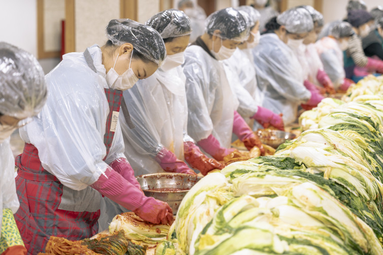 YTo1ODp7czo4OiJGaWxlTmFtZSI7czo0MDoiZjdjYmIzNjAtZWY0ZC00MTdjLThjZTUtMjkyNjExODcxYjEyLmpwZyI7czoxMjoiRmlsZURhdGVUaW1lIjtpOjE3NjQ4MzQ2MTU7czo4OiJGaWxlU2l6ZSI7aToxMzczOTU2O3M6ODoiRmlsZVR5cGUiO2k6MjtzOjg6Ik1pbWVUeXBlIjtzOjEwOiJpbWFnZS9qcGVnIjtzOjEzOiJTZWN0aW9uc0ZvdW5kIjtzOjMwOiJBTllfVEFHLCBJRkQwLCBUSFVNQk5BSUwsIEVYSUYiO3M6ODoiQ09NUFVURUQiO2E6OTp7czo0OiJodG1sIjtzOjI2OiJ3aWR0aD0iMTcxNCIgaGVpZ2h0PSIxMTQzIiI7czo2OiJIZWlnaHQiO2k6MTE0MztzOjU6IldpZHRoIjtpOjE3MTQ7czo3OiJJc0NvbG9yIjtpOjE7czoxNzoiQnl0ZU9yZGVyTW90b3JvbGEiO2k6MDtzOjE1OiJBcGVydHVyZUZOdW1iZXIiO3M6NToiZi8zLjIiO3M6OToiQ29weXJpZ2h0IjtzOjQ6IllBQkMiO3M6MTg6IlRodW1ibmFpbC5GaWxlVHlwZSI7aToyO3M6MTg6IlRodW1ibmFpbC5NaW1lVHlwZSI7czoxMDoiaW1hZ2UvanBlZyI7fXM6NDoiTWFrZSI7czo0OiJTT05ZIjtzOjU6Ik1vZGVsIjtzOjg6IklMQ0UtN000IjtzOjExOiJYUmVzb2x1dGlvbiI7czo1OiIyNDAvMSI7czoxMToiWVJlc29sdXRpb24iO3M6NToiMjQwLzEiO3M6MTQ6IlJlc29sdXRpb25Vbml0IjtpOjI7czo4OiJTb2Z0d2FyZSI7czo1MjoiQWRvYmUgUGhvdG9zaG9wIExpZ2h0cm9vbSBDbGFzc2ljIDE1LjAuMSAoTWFjaW50b3NoKSI7czo4OiJEYXRlVGltZSI7czoxOToiMjAyNToxMjowNCAxNTo0Njo0OSI7czo2OiJBcnRpc3QiO3M6NzoiWUFCQ19TRyI7czo5OiJDb3B5cmlnaHQiO3M6NDoiWUFCQyI7czoxNjoiRXhpZl9JRkRfUG9pbnRlciI7aToyNTQ7czo5OiJUSFVNQk5BSUwiO2E6Njp7czoxMToiQ29tcHJlc3Npb24iO2k6NjtzOjExOiJYUmVzb2x1dGlvbiI7czo0OiI3Mi8xIjtzOjExOiJZUmVzb2x1dGlvbiI7czo0OiI3Mi8xIjtzOjE0OiJSZXNvbHV0aW9uVW5pdCI7aToyO3M6MjE6IkpQRUdJbnRlcmNoYW5nZUZvcm1hdCI7aToxMDQwO3M6Mjc6IkpQRUdJbnRlcmNoYW5nZUZvcm1hdExlbmd0aCI7aToxOTYzNTt9czoxMjoiRXhwb3N1cmVUaW1lIjtzOjU6IjEvMTAwIjtzOjc6IkZOdW1iZXIiO3M6NToiMzIvMTAiO3M6MTU6IkV4cG9zdXJlUHJvZ3JhbSI7aToxO3M6MTU6IklTT1NwZWVkUmF0aW5ncyI7aToxNjA7czoxOToiVW5kZWZpbmVkVGFnOjB4ODgzMCI7aToyO3M6MTk6IlVuZGVmaW5lZFRhZzoweDg4MzIiO2k6MTYwO3M6MTE6IkV4aWZWZXJzaW9uIjtzOjQ6IjAyMzIiO3M6MTY6IkRhdGVUaW1lT3JpZ2luYWwiO3M6MTk6IjIwMjU6MTI6MDQgMTA6MTQ6NTkiO3M6MTc6IkRhdGVUaW1lRGlnaXRpemVkIjtzOjE5OiIyMDI1OjEyOjA0IDEwOjE0OjU5IjtzOjE5OiJVbmRlZmluZWRUYWc6MHg5MDEwIjtzOjY6IiswOTowMCI7czoxOToiVW5kZWZpbmVkVGFnOjB4OTAxMSI7czo2OiIrMDk6MDAiO3M6MTk6IlVuZGVmaW5lZFRhZzoweDkwMTIiO3M6NjoiKzA5OjAwIjtzOjE3OiJTaHV0dGVyU3BlZWRWYWx1ZSI7czoxNToiNjY0Mzg1Ni8xMDAwMDAwIjtzOjEzOiJBcGVydHVyZVZhbHVlIjtzOjE1OiIzMzU2MTQ0LzEwMDAwMDAiO3M6MTU6IkJyaWdodG5lc3NWYWx1ZSI7czo5OiI4ODU0LzI1NjAiO3M6MTc6IkV4cG9zdXJlQmlhc1ZhbHVlIjtzOjQ6IjAvMTAiO3M6MTY6Ik1heEFwZXJ0dXJlVmFsdWUiO3M6NzoiNzYwLzI1NiI7czoxMjoiTWV0ZXJpbmdNb2RlIjtpOjU7czoxMToiTGlnaHRTb3VyY2UiO2k6MDtzOjU6IkZsYXNoIjtpOjEzO3M6MTE6IkZvY2FsTGVuZ3RoIjtzOjY6IjcwMC8xMCI7czoxODoiU3ViU2VjVGltZU9yaWdpbmFsIjtzOjM6IjQ1MyI7czoxOToiU3ViU2VjVGltZURpZ2l0aXplZCI7czozOiI0NTMiO3M6MTA6IkNvbG9yU3BhY2UiO2k6NjU1MzU7czoyMToiRm9jYWxQbGFuZVhSZXNvbHV0aW9uIjtzOjE0OiI2NDQ0OTMzOS8zMjc2OCI7czoyMToiRm9jYWxQbGFuZVlSZXNvbHV0aW9uIjtzOjE0OiI2NDQ0OTMzOS8zMjc2OCI7czoyNDoiRm9jYWxQbGFuZVJlc29sdXRpb25Vbml0IjtpOjM7czoxMDoiRmlsZVNvdXJjZSI7czoxOiIDIjtzOjk6IlNjZW5lVHlwZSI7czoxOiIBIjtzOjE0OiJDdXN0b21SZW5kZXJlZCI7aTowO3M6MTI6IkV4cG9zdXJlTW9kZSI7aToxO3M6MTI6IldoaXRlQmFsYW5jZSI7aToxO3M6MTY6IkRpZ2l0YWxab29tUmF0aW8iO3M6NToiMTYvMTYiO3M6MjE6IkZvY2FsTGVuZ3RoSW4zNW1tRmlsbSI7aTo3MDtzOjE2OiJTY2VuZUNhcHR1cmVUeXBlIjtpOjA7czo4OiJDb250cmFzdCI7aTowO3M6MTA6IlNhdHVyYXRpb24iO2k6MDtzOjk6IlNoYXJwbmVzcyI7aTowO3M6MTk6IlVuZGVmaW5lZFRhZzoweEE0MzIiO2E6NDp7aTowO3M6NjoiMjQwLzEwIjtpOjE7czo2OiI3MDAvMTAiO2k6MjtzOjU6IjI4LzEwIjtpOjM7czo1OiIyOC8xMCI7fXM6MTk6IlVuZGVmaW5lZFRhZzoweEE0MzQiO3M6MjE6IkZFIDI0LTcwbW0gRjIuOCBHTSBJSSI7fQ==