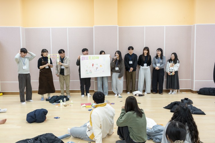 YTo1Njp7czo4OiJGaWxlTmFtZSI7czo0MDoiZmI5M2M3ODItY2I0OS00YTEwLWFhNTYtOTAxNWIzOThhYTE4LmpwZyI7czoxMjoiRmlsZURhdGVUaW1lIjtpOjE3Njg0NTg3ODY7czo4OiJGaWxlU2l6ZSI7aToxMTk5MjkyO3M6ODoiRmlsZVR5cGUiO2k6MjtzOjg6Ik1pbWVUeXBlIjtzOjEwOiJpbWFnZS9qcGVnIjtzOjEzOiJTZWN0aW9uc0ZvdW5kIjtzOjMwOiJBTllfVEFHLCBJRkQwLCBUSFVNQk5BSUwsIEVYSUYiO3M6ODoiQ09NUFVURUQiO2E6ODp7czo0OiJodG1sIjtzOjI2OiJ3aWR0aD0iMTc1MiIgaGVpZ2h0PSIxMTY4IiI7czo2OiJIZWlnaHQiO2k6MTE2ODtzOjU6IldpZHRoIjtpOjE3NTI7czo3OiJJc0NvbG9yIjtpOjE7czoxNzoiQnl0ZU9yZGVyTW90b3JvbGEiO2k6MDtzOjE1OiJBcGVydHVyZUZOdW1iZXIiO3M6NToiZi81LjAiO3M6MTg6IlRodW1ibmFpbC5GaWxlVHlwZSI7aToyO3M6MTg6IlRodW1ibmFpbC5NaW1lVHlwZSI7czoxMDoiaW1hZ2UvanBlZyI7fXM6NDoiTWFrZSI7czo0OiJTT05ZIjtzOjU6Ik1vZGVsIjtzOjg6IklMQ0UtN000IjtzOjExOiJYUmVzb2x1dGlvbiI7czo1OiIyNDAvMSI7czoxMToiWVJlc29sdXRpb24iO3M6NToiMjQwLzEiO3M6MTQ6IlJlc29sdXRpb25Vbml0IjtpOjI7czo4OiJTb2Z0d2FyZSI7czo1MDoiQWRvYmUgUGhvdG9zaG9wIExpZ2h0cm9vbSBDbGFzc2ljIDE1LjEgKE1hY2ludG9zaCkiO3M6ODoiRGF0ZVRpbWUiO3M6MTk6IjIwMjY6MDE6MTUgMTU6MjE6NTAiO3M6MTY6IkV4aWZfSUZEX1BvaW50ZXIiO2k6MjE0O3M6OToiVEhVTUJOQUlMIjthOjY6e3M6MTE6IkNvbXByZXNzaW9uIjtpOjY7czoxMToiWFJlc29sdXRpb24iO3M6NDoiNzIvMSI7czoxMToiWVJlc29sdXRpb24iO3M6NDoiNzIvMSI7czoxNDoiUmVzb2x1dGlvblVuaXQiO2k6MjtzOjIxOiJKUEVHSW50ZXJjaGFuZ2VGb3JtYXQiO2k6MTAwMDtzOjI3OiJKUEVHSW50ZXJjaGFuZ2VGb3JtYXRMZW5ndGgiO2k6MTM5NjQ7fXM6MTI6IkV4cG9zdXJlVGltZSI7czo0OiIxLzYwIjtzOjc6IkZOdW1iZXIiO3M6MzoiNS8xIjtzOjE1OiJFeHBvc3VyZVByb2dyYW0iO2k6MTtzOjE1OiJJU09TcGVlZFJhdGluZ3MiO2k6ODAwO3M6MTk6IlVuZGVmaW5lZFRhZzoweDg4MzAiO2k6MjtzOjE5OiJVbmRlZmluZWRUYWc6MHg4ODMyIjtpOjgwMDtzOjExOiJFeGlmVmVyc2lvbiI7czo0OiIwMjMyIjtzOjE2OiJEYXRlVGltZU9yaWdpbmFsIjtzOjE5OiIyMDI2OjAxOjEwIDE2OjE4OjI4IjtzOjE3OiJEYXRlVGltZURpZ2l0aXplZCI7czoxOToiMjAyNjowMToxMCAxNjoxODoyOCI7czoxOToiVW5kZWZpbmVkVGFnOjB4OTAxMCI7czo2OiIrMDk6MDAiO3M6MTk6IlVuZGVmaW5lZFRhZzoweDkwMTEiO3M6NjoiKzEwOjAwIjtzOjE5OiJVbmRlZmluZWRUYWc6MHg5MDEyIjtzOjY6IisxMDowMCI7czoxNzoiU2h1dHRlclNwZWVkVmFsdWUiO3M6MTU6IjU5MDY4OTEvMTAwMDAwMCI7czoxMzoiQXBlcnR1cmVWYWx1ZSI7czoxNToiNDY0Mzg1Ni8xMDAwMDAwIjtzOjE1OiJCcmlnaHRuZXNzVmFsdWUiO3M6OToiODg1NC8yNTYwIjtzOjE3OiJFeHBvc3VyZUJpYXNWYWx1ZSI7czo0OiIwLzEwIjtzOjE2OiJNYXhBcGVydHVyZVZhbHVlIjtzOjg6IjEwMjQvMjU2IjtzOjEyOiJNZXRlcmluZ01vZGUiO2k6NTtzOjExOiJMaWdodFNvdXJjZSI7aTowO3M6NToiRmxhc2giO2k6MTY7czoxMToiRm9jYWxMZW5ndGgiO3M6NjoiMzUwLzEwIjtzOjE4OiJTdWJTZWNUaW1lT3JpZ2luYWwiO3M6MzoiNDgyIjtzOjE5OiJTdWJTZWNUaW1lRGlnaXRpemVkIjtzOjM6IjQ4MiI7czoxMDoiQ29sb3JTcGFjZSI7aTo2NTUzNTtzOjIxOiJGb2NhbFBsYW5lWFJlc29sdXRpb24iO3M6MTQ6IjY0NDQ5MzM5LzMyNzY4IjtzOjIxOiJGb2NhbFBsYW5lWVJlc29sdXRpb24iO3M6MTQ6IjY0NDQ5MzM5LzMyNzY4IjtzOjI0OiJGb2NhbFBsYW5lUmVzb2x1dGlvblVuaXQiO2k6MztzOjEwOiJGaWxlU291cmNlIjtzOjE6IgMiO3M6OToiU2NlbmVUeXBlIjtzOjE6IgEiO3M6MTQ6IkN1c3RvbVJlbmRlcmVkIjtpOjA7czoxMjoiRXhwb3N1cmVNb2RlIjtpOjE7czoxMjoiV2hpdGVCYWxhbmNlIjtpOjA7czoxNjoiRGlnaXRhbFpvb21SYXRpbyI7czo1OiIxNi8xNiI7czoyMToiRm9jYWxMZW5ndGhJbjM1bW1GaWxtIjtpOjM1O3M6MTY6IlNjZW5lQ2FwdHVyZVR5cGUiO2k6MDtzOjg6IkNvbnRyYXN0IjtpOjE7czoxMDoiU2F0dXJhdGlvbiI7aToxO3M6OToiU2hhcnBuZXNzIjtpOjA7czoxOToiVW5kZWZpbmVkVGFnOjB4QTQzMiI7YTo0OntpOjA7czo2OiIyNDAvMTAiO2k6MTtzOjc6IjEwNTAvMTAiO2k6MjtzOjU6IjQwLzEwIjtpOjM7czo1OiI0MC8xMCI7fXM6MTk6IlVuZGVmaW5lZFRhZzoweEE0MzQiO3M6MjA6IkZFIDI0LTEwNW1tIEY0IEcgT1NTIjt9